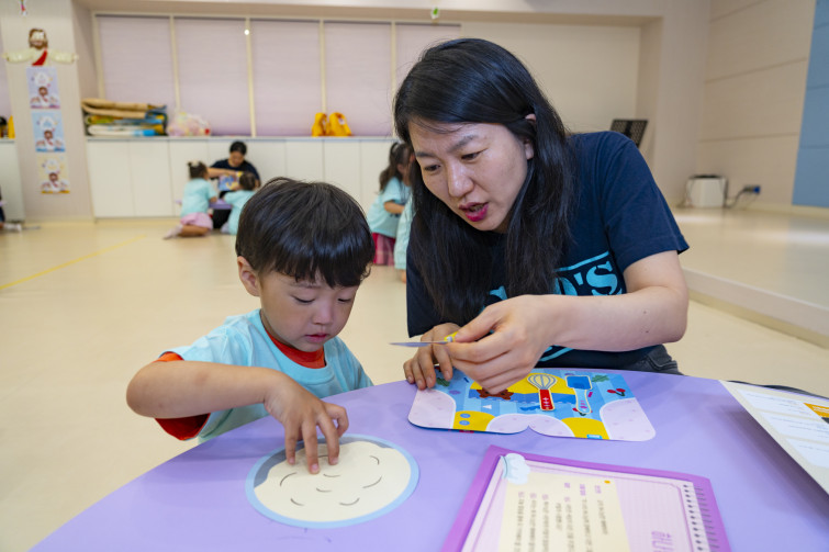 YTo1ODp7czo4OiJGaWxlTmFtZSI7czo0MDoiYzZlOTk5YWYtZDJkNy00Zjg5LWJlNDAtMWVlMTJhZWY0YzI4LmpwZyI7czoxMjoiRmlsZURhdGVUaW1lIjtpOjE3NTI1NDMxOTE7czo4OiJGaWxlU2l6ZSI7aToxMDk4OTQzO3M6ODoiRmlsZVR5cGUiO2k6MjtzOjg6Ik1pbWVUeXBlIjtzOjEwOiJpbWFnZS9qcGVnIjtzOjEzOiJTZWN0aW9uc0ZvdW5kIjtzOjMwOiJBTllfVEFHLCBJRkQwLCBUSFVNQk5BSUwsIEVYSUYiO3M6ODoiQ09NUFVURUQiO2E6OTp7czo0OiJodG1sIjtzOjI2OiJ3aWR0aD0iMTc1MiIgaGVpZ2h0PSIxMTY4IiI7czo2OiJIZWlnaHQiO2k6MTE2ODtzOjU6IldpZHRoIjtpOjE3NTI7czo3OiJJc0NvbG9yIjtpOjE7czoxNzoiQnl0ZU9yZGVyTW90b3JvbGEiO2k6MDtzOjE1OiJBcGVydHVyZUZOdW1iZXIiO3M6NToiZi80LjAiO3M6OToiQ29weXJpZ2h0IjtzOjQ6IllBQkMiO3M6MTg6IlRodW1ibmFpbC5GaWxlVHlwZSI7aToyO3M6MTg6IlRodW1ibmFpbC5NaW1lVHlwZSI7czoxMDoiaW1hZ2UvanBlZyI7fXM6NDoiTWFrZSI7czo0OiJTT05ZIjtzOjU6Ik1vZGVsIjtzOjg6IklMQ0UtN000IjtzOjExOiJYUmVzb2x1dGlvbiI7czo1OiIyNDAvMSI7czoxMToiWVJlc29sdXRpb24iO3M6NToiMjQwLzEiO3M6MTQ6IlJlc29sdXRpb25Vbml0IjtpOjI7czo4OiJTb2Z0d2FyZSI7czo1MDoiQWRvYmUgUGhvdG9zaG9wIExpZ2h0cm9vbSBDbGFzc2ljIDE0LjQgKE1hY2ludG9zaCkiO3M6ODoiRGF0ZVRpbWUiO3M6MTk6IjIwMjU6MDc6MTUgMTA6Mjg6NTMiO3M6NjoiQXJ0aXN0IjtzOjc6IllBQkNfU0ciO3M6OToiQ29weXJpZ2h0IjtzOjQ6IllBQkMiO3M6MTY6IkV4aWZfSUZEX1BvaW50ZXIiO2k6MjUyO3M6OToiVEhVTUJOQUlMIjthOjY6e3M6MTE6IkNvbXByZXNzaW9uIjtpOjY7czoxMToiWFJlc29sdXRpb24iO3M6NDoiNzIvMSI7czoxMToiWVJlc29sdXRpb24iO3M6NDoiNzIvMSI7czoxNDoiUmVzb2x1dGlvblVuaXQiO2k6MjtzOjIxOiJKUEVHSW50ZXJjaGFuZ2VGb3JtYXQiO2k6MTAzODtzOjI3OiJKUEVHSW50ZXJjaGFuZ2VGb3JtYXRMZW5ndGgiO2k6MTQxNzY7fXM6MTI6IkV4cG9zdXJlVGltZSI7czo1OiIxLzEyNSI7czo3OiJGTnVtYmVyIjtzOjM6IjQvMSI7czoxNToiRXhwb3N1cmVQcm9ncmFtIjtpOjE7czoxNToiSVNPU3BlZWRSYXRpbmdzIjtpOjMyMDtzOjE5OiJVbmRlZmluZWRUYWc6MHg4ODMwIjtpOjI7czoxOToiVW5kZWZpbmVkVGFnOjB4ODgzMiI7aTozMjA7czoxMToiRXhpZlZlcnNpb24iO3M6NDoiMDIzMiI7czoxNjoiRGF0ZVRpbWVPcmlnaW5hbCI7czoxOToiMjAyNTowNzoxMyAxMjowOToxNSI7czoxNzoiRGF0ZVRpbWVEaWdpdGl6ZWQiO3M6MTk6IjIwMjU6MDc6MTMgMTI6MDk6MTUiO3M6MTk6IlVuZGVmaW5lZFRhZzoweDkwMTAiO3M6NjoiKzA5OjAwIjtzOjE5OiJVbmRlZmluZWRUYWc6MHg5MDExIjtzOjY6IiswOTowMCI7czoxOToiVW5kZWZpbmVkVGFnOjB4OTAxMiI7czo2OiIrMDk6MDAiO3M6MTc6IlNodXR0ZXJTcGVlZFZhbHVlIjtzOjE1OiI2OTY1Nzg0LzEwMDAwMDAiO3M6MTM6IkFwZXJ0dXJlVmFsdWUiO3M6MzoiNC8xIjtzOjE1OiJCcmlnaHRuZXNzVmFsdWUiO3M6OToiOTkwNC8yNTYwIjtzOjE3OiJFeHBvc3VyZUJpYXNWYWx1ZSI7czo0OiIwLzEwIjtzOjE2OiJNYXhBcGVydHVyZVZhbHVlIjtzOjg6IjEwMjQvMjU2IjtzOjEyOiJNZXRlcmluZ01vZGUiO2k6NTtzOjExOiJMaWdodFNvdXJjZSI7aTowO3M6NToiRmxhc2giO2k6MTM7czoxMToiRm9jYWxMZW5ndGgiO3M6NjoiMjQwLzEwIjtzOjE4OiJTdWJTZWNUaW1lT3JpZ2luYWwiO3M6MzoiNTQ1IjtzOjE5OiJTdWJTZWNUaW1lRGlnaXRpemVkIjtzOjM6IjU0NSI7czoxMDoiQ29sb3JTcGFjZSI7aTo2NTUzNTtzOjIxOiJGb2NhbFBsYW5lWFJlc29sdXRpb24iO3M6MTQ6IjY0NDQ5MzM5LzMyNzY4IjtzOjIxOiJGb2NhbFBsYW5lWVJlc29sdXRpb24iO3M6MTQ6IjY0NDQ5MzM5LzMyNzY4IjtzOjI0OiJGb2NhbFBsYW5lUmVzb2x1dGlvblVuaXQiO2k6MztzOjEwOiJGaWxlU291cmNlIjtzOjE6IgMiO3M6OToiU2NlbmVUeXBlIjtzOjE6IgEiO3M6MTQ6IkN1c3RvbVJlbmRlcmVkIjtpOjA7czoxMjoiRXhwb3N1cmVNb2RlIjtpOjE7czoxMjoiV2hpdGVCYWxhbmNlIjtpOjE7czoxNjoiRGlnaXRhbFpvb21SYXRpbyI7czo1OiIxNi8xNiI7czoyMToiRm9jYWxMZW5ndGhJbjM1bW1GaWxtIjtpOjI0O3M6MTY6IlNjZW5lQ2FwdHVyZVR5cGUiO2k6MDtzOjg6IkNvbnRyYXN0IjtpOjA7czoxMDoiU2F0dXJhdGlvbiI7aTowO3M6OToiU2hhcnBuZXNzIjtpOjA7czoxOToiVW5kZWZpbmVkVGFnOjB4QTQzMiI7YTo0OntpOjA7czo2OiIyNDAvMTAiO2k6MTtzOjc6IjEwNTAvMTAiO2k6MjtzOjU6IjQwLzEwIjtpOjM7czo1OiI0MC8xMCI7fXM6MTk6IlVuZGVmaW5lZFRhZzoweEE0MzQiO3M6MjA6IkZFIDI0LTEwNW1tIEY0IEcgT1NTIjt9