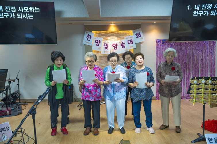 YTo1ODp7czo4OiJGaWxlTmFtZSI7czo0MDoiY2EyZTVjOTQtZTQ5NS00NjNkLTgzMWEtZDU0NGVlYTllN2JiLmpwZyI7czoxMjoiRmlsZURhdGVUaW1lIjtpOjE3NTEwMDAzNDU7czo4OiJGaWxlU2l6ZSI7aToxODMzNTY2O3M6ODoiRmlsZVR5cGUiO2k6MjtzOjg6Ik1pbWVUeXBlIjtzOjEwOiJpbWFnZS9qcGVnIjtzOjEzOiJTZWN0aW9uc0ZvdW5kIjtzOjMwOiJBTllfVEFHLCBJRkQwLCBUSFVNQk5BSUwsIEVYSUYiO3M6ODoiQ09NUFVURUQiO2E6OTp7czo0OiJodG1sIjtzOjI2OiJ3aWR0aD0iMTc1MiIgaGVpZ2h0PSIxMTY4IiI7czo2OiJIZWlnaHQiO2k6MTE2ODtzOjU6IldpZHRoIjtpOjE3NTI7czo3OiJJc0NvbG9yIjtpOjE7czoxNzoiQnl0ZU9yZGVyTW90b3JvbGEiO2k6MDtzOjE1OiJBcGVydHVyZUZOdW1iZXIiO3M6NToiZi8yLjgiO3M6OToiQ29weXJpZ2h0IjtzOjQ6IllBQkMiO3M6MTg6IlRodW1ibmFpbC5GaWxlVHlwZSI7aToyO3M6MTg6IlRodW1ibmFpbC5NaW1lVHlwZSI7czoxMDoiaW1hZ2UvanBlZyI7fXM6NDoiTWFrZSI7czo0OiJTT05ZIjtzOjU6Ik1vZGVsIjtzOjg6IklMQ0UtN000IjtzOjExOiJYUmVzb2x1dGlvbiI7czo1OiIyNDAvMSI7czoxMToiWVJlc29sdXRpb24iO3M6NToiMjQwLzEiO3M6MTQ6IlJlc29sdXRpb25Vbml0IjtpOjI7czo4OiJTb2Z0d2FyZSI7czo1MDoiQWRvYmUgUGhvdG9zaG9wIExpZ2h0cm9vbSBDbGFzc2ljIDE0LjQgKE1hY2ludG9zaCkiO3M6ODoiRGF0ZVRpbWUiO3M6MTk6IjIwMjU6MDY6MjcgMTM6NTY6MzAiO3M6NjoiQXJ0aXN0IjtzOjc6IllBQkNfU0ciO3M6OToiQ29weXJpZ2h0IjtzOjQ6IllBQkMiO3M6MTY6IkV4aWZfSUZEX1BvaW50ZXIiO2k6MjUyO3M6OToiVEhVTUJOQUlMIjthOjY6e3M6MTE6IkNvbXByZXNzaW9uIjtpOjY7czoxMToiWFJlc29sdXRpb24iO3M6NDoiNzIvMSI7czoxMToiWVJlc29sdXRpb24iO3M6NDoiNzIvMSI7czoxNDoiUmVzb2x1dGlvblVuaXQiO2k6MjtzOjIxOiJKUEVHSW50ZXJjaGFuZ2VGb3JtYXQiO2k6MTAzODtzOjI3OiJKUEVHSW50ZXJjaGFuZ2VGb3JtYXRMZW5ndGgiO2k6MTkyOTQ7fXM6MTI6IkV4cG9zdXJlVGltZSI7czo1OiIxLzE2MCI7czo3OiJGTnVtYmVyIjtzOjU6IjI4LzEwIjtzOjE1OiJFeHBvc3VyZVByb2dyYW0iO2k6MTtzOjE1OiJJU09TcGVlZFJhdGluZ3MiO2k6MjUwO3M6MTk6IlVuZGVmaW5lZFRhZzoweDg4MzAiO2k6MjtzOjE5OiJVbmRlZmluZWRUYWc6MHg4ODMyIjtpOjI1MDtzOjExOiJFeGlmVmVyc2lvbiI7czo0OiIwMjMyIjtzOjE2OiJEYXRlVGltZU9yaWdpbmFsIjtzOjE5OiIyMDI1OjA2OjI3IDExOjIzOjIwIjtzOjE3OiJEYXRlVGltZURpZ2l0aXplZCI7czoxOToiMjAyNTowNjoyNyAxMToyMzoyMCI7czoxOToiVW5kZWZpbmVkVGFnOjB4OTAxMCI7czo2OiIrMDk6MDAiO3M6MTk6IlVuZGVmaW5lZFRhZzoweDkwMTEiO3M6NjoiKzA5OjAwIjtzOjE5OiJVbmRlZmluZWRUYWc6MHg5MDEyIjtzOjY6IiswOTowMCI7czoxNzoiU2h1dHRlclNwZWVkVmFsdWUiO3M6MTU6IjczMjE5MjgvMTAwMDAwMCI7czoxMzoiQXBlcnR1cmVWYWx1ZSI7czoxNToiMjk3MDg1NC8xMDAwMDAwIjtzOjE1OiJCcmlnaHRuZXNzVmFsdWUiO3M6OToiNTgzNC8yNTYwIjtzOjE3OiJFeHBvc3VyZUJpYXNWYWx1ZSI7czo0OiIwLzEwIjtzOjE2OiJNYXhBcGVydHVyZVZhbHVlIjtzOjc6Ijc2MC8yNTYiO3M6MTI6Ik1ldGVyaW5nTW9kZSI7aTo1O3M6MTE6IkxpZ2h0U291cmNlIjtpOjA7czo1OiJGbGFzaCI7aToxMztzOjExOiJGb2NhbExlbmd0aCI7czo2OiIzMjAvMTAiO3M6MTg6IlN1YlNlY1RpbWVPcmlnaW5hbCI7czozOiIzMjUiO3M6MTk6IlN1YlNlY1RpbWVEaWdpdGl6ZWQiO3M6MzoiMzI1IjtzOjEwOiJDb2xvclNwYWNlIjtpOjY1NTM1O3M6MjE6IkZvY2FsUGxhbmVYUmVzb2x1dGlvbiI7czoxNDoiNjQ0NDkzMzkvMzI3NjgiO3M6MjE6IkZvY2FsUGxhbmVZUmVzb2x1dGlvbiI7czoxNDoiNjQ0NDkzMzkvMzI3NjgiO3M6MjQ6IkZvY2FsUGxhbmVSZXNvbHV0aW9uVW5pdCI7aTozO3M6MTA6IkZpbGVTb3VyY2UiO3M6MToiAyI7czo5OiJTY2VuZVR5cGUiO3M6MToiASI7czoxNDoiQ3VzdG9tUmVuZGVyZWQiO2k6MDtzOjEyOiJFeHBvc3VyZU1vZGUiO2k6MTtzOjEyOiJXaGl0ZUJhbGFuY2UiO2k6MTtzOjE2OiJEaWdpdGFsWm9vbVJhdGlvIjtzOjU6IjE2LzE2IjtzOjIxOiJGb2NhbExlbmd0aEluMzVtbUZpbG0iO2k6MzI7czoxNjoiU2NlbmVDYXB0dXJlVHlwZSI7aTowO3M6ODoiQ29udHJhc3QiO2k6MDtzOjEwOiJTYXR1cmF0aW9uIjtpOjA7czo5OiJTaGFycG5lc3MiO2k6MDtzOjE5OiJVbmRlZmluZWRUYWc6MHhBNDMyIjthOjQ6e2k6MDtzOjY6IjI0MC8xMCI7aToxO3M6NjoiNzAwLzEwIjtpOjI7czo1OiIyOC8xMCI7aTozO3M6NToiMjgvMTAiO31zOjE5OiJVbmRlZmluZWRUYWc6MHhBNDM0IjtzOjIxOiJGRSAyNC03MG1tIEYyLjggR00gSUkiO30=