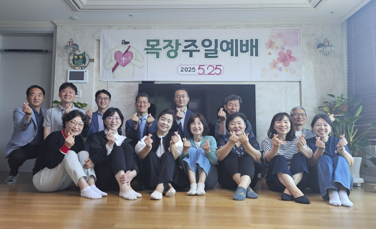 YTo0Mjp7czo4OiJGaWxlTmFtZSI7czo0MDoiY2MyMzQwMzYtNjI5NC00OWUwLThlYTQtODRhODk1OTQ1NDljLmpwZyI7czoxMjoiRmlsZURhdGVUaW1lIjtpOjE3NDgzMTI4MzA7czo4OiJGaWxlU2l6ZSI7aToxODU1MjQwO3M6ODoiRmlsZVR5cGUiO2k6MjtzOjg6Ik1pbWVUeXBlIjtzOjEwOiJpbWFnZS9qcGVnIjtzOjEzOiJTZWN0aW9uc0ZvdW5kIjtzOjMwOiJBTllfVEFHLCBJRkQwLCBUSFVNQk5BSUwsIEVYSUYiO3M6ODoiQ09NUFVURUQiO2E6ODp7czo0OiJodG1sIjtzOjI2OiJ3aWR0aD0iMjIxOCIgaGVpZ2h0PSIxMzUxIiI7czo2OiJIZWlnaHQiO2k6MTM1MTtzOjU6IldpZHRoIjtpOjIyMTg7czo3OiJJc0NvbG9yIjtpOjE7czoxNzoiQnl0ZU9yZGVyTW90b3JvbGEiO2k6MDtzOjE1OiJBcGVydHVyZUZOdW1iZXIiO3M6NToiZi8xLjgiO3M6MTg6IlRodW1ibmFpbC5GaWxlVHlwZSI7aToyO3M6MTg6IlRodW1ibmFpbC5NaW1lVHlwZSI7czoxMDoiaW1hZ2UvanBlZyI7fXM6NDoiTWFrZSI7czo3OiJzYW1zdW5nIjtzOjU6Ik1vZGVsIjtzOjE0OiJHYWxheHkgWiBGbGlwNSI7czoxMToiWFJlc29sdXRpb24iO3M6NToiMjQwLzEiO3M6MTE6IllSZXNvbHV0aW9uIjtzOjU6IjI0MC8xIjtzOjE0OiJSZXNvbHV0aW9uVW5pdCI7aToyO3M6ODoiU29mdHdhcmUiO3M6NTI6IkFkb2JlIFBob3Rvc2hvcCBMaWdodHJvb20gQ2xhc3NpYyAxNC4zLjEgKE1hY2ludG9zaCkiO3M6ODoiRGF0ZVRpbWUiO3M6MTk6IjIwMjU6MDU6MjcgMTE6MjU6NTkiO3M6MTY6IkV4aWZfSUZEX1BvaW50ZXIiO2k6MjI0O3M6OToiVEhVTUJOQUlMIjthOjY6e3M6MTE6IkNvbXByZXNzaW9uIjtpOjY7czoxMToiWFJlc29sdXRpb24iO3M6NDoiNzIvMSI7czoxMToiWVJlc29sdXRpb24iO3M6NDoiNzIvMSI7czoxNDoiUmVzb2x1dGlvblVuaXQiO2k6MjtzOjIxOiJKUEVHSW50ZXJjaGFuZ2VGb3JtYXQiO2k6NzY0O3M6Mjc6IkpQRUdJbnRlcmNoYW5nZUZvcm1hdExlbmd0aCI7aToxNDIyNDt9czoxMjoiRXhwb3N1cmVUaW1lIjtzOjU6IjEvMTIwIjtzOjc6IkZOdW1iZXIiO3M6NToiMTgvMTAiO3M6MTU6IkV4cG9zdXJlUHJvZ3JhbSI7aToyO3M6MTU6IklTT1NwZWVkUmF0aW5ncyI7aTo4MDtzOjExOiJFeGlmVmVyc2lvbiI7czo0OiIwMjMxIjtzOjE2OiJEYXRlVGltZU9yaWdpbmFsIjtzOjE5OiIyMDI1OjA1OjI1IDExOjQ1OjE3IjtzOjE3OiJEYXRlVGltZURpZ2l0aXplZCI7czoxOToiMjAyNTowNToyNSAxMTo0NToxNyI7czoxOToiVW5kZWZpbmVkVGFnOjB4OTAxMCI7czo2OiIrMDk6MDAiO3M6MTk6IlVuZGVmaW5lZFRhZzoweDkwMTEiO3M6NjoiKzA5OjAwIjtzOjE3OiJTaHV0dGVyU3BlZWRWYWx1ZSI7czoxNToiNjkwNjg5MS8xMDAwMDAwIjtzOjEzOiJBcGVydHVyZVZhbHVlIjtzOjE1OiIxNjk1OTk0LzEwMDAwMDAiO3M6MTU6IkJyaWdodG5lc3NWYWx1ZSI7czo3OiIzODkvMTAwIjtzOjE3OiJFeHBvc3VyZUJpYXNWYWx1ZSI7czo1OiIwLzEwMCI7czoxNjoiTWF4QXBlcnR1cmVWYWx1ZSI7czo3OiIxNjkvMTAwIjtzOjEyOiJNZXRlcmluZ01vZGUiO2k6MjtzOjExOiJMaWdodFNvdXJjZSI7aTowO3M6NToiRmxhc2giO2k6MDtzOjExOiJGb2NhbExlbmd0aCI7czo3OiI1MDAvMTAwIjtzOjE4OiJTdWJTZWNUaW1lT3JpZ2luYWwiO3M6MzoiMzk3IjtzOjE5OiJTdWJTZWNUaW1lRGlnaXRpemVkIjtzOjM6IjM5NyI7czoxMDoiQ29sb3JTcGFjZSI7aTo2NTUzNTtzOjEyOiJFeHBvc3VyZU1vZGUiO2k6MDtzOjEyOiJXaGl0ZUJhbGFuY2UiO2k6MDtzOjE2OiJEaWdpdGFsWm9vbVJhdGlvIjtzOjExOiIxMDAwMC8xMDAwMCI7czoyMToiRm9jYWxMZW5ndGhJbjM1bW1GaWxtIjtpOjI0O3M6MTY6IlNjZW5lQ2FwdHVyZVR5cGUiO2k6MDt9