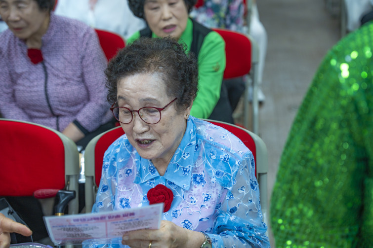 YTo1ODp7czo4OiJGaWxlTmFtZSI7czo0MDoiZDAyODRlOTUtMDI1NC00YTFhLWExZmItZDdjYjMxNzI0MWY4LmpwZyI7czoxMjoiRmlsZURhdGVUaW1lIjtpOjE3NTEwMDAzNDQ7czo4OiJGaWxlU2l6ZSI7aToxNDM4MTY4O3M6ODoiRmlsZVR5cGUiO2k6MjtzOjg6Ik1pbWVUeXBlIjtzOjEwOiJpbWFnZS9qcGVnIjtzOjEzOiJTZWN0aW9uc0ZvdW5kIjtzOjMwOiJBTllfVEFHLCBJRkQwLCBUSFVNQk5BSUwsIEVYSUYiO3M6ODoiQ09NUFVURUQiO2E6OTp7czo0OiJodG1sIjtzOjI2OiJ3aWR0aD0iMTc1MiIgaGVpZ2h0PSIxMTY4IiI7czo2OiJIZWlnaHQiO2k6MTE2ODtzOjU6IldpZHRoIjtpOjE3NTI7czo3OiJJc0NvbG9yIjtpOjE7czoxNzoiQnl0ZU9yZGVyTW90b3JvbGEiO2k6MDtzOjE1OiJBcGVydHVyZUZOdW1iZXIiO3M6NToiZi8yLjgiO3M6OToiQ29weXJpZ2h0IjtzOjQ6IllBQkMiO3M6MTg6IlRodW1ibmFpbC5GaWxlVHlwZSI7aToyO3M6MTg6IlRodW1ibmFpbC5NaW1lVHlwZSI7czoxMDoiaW1hZ2UvanBlZyI7fXM6NDoiTWFrZSI7czo0OiJTT05ZIjtzOjU6Ik1vZGVsIjtzOjg6IklMQ0UtN000IjtzOjExOiJYUmVzb2x1dGlvbiI7czo1OiIyNDAvMSI7czoxMToiWVJlc29sdXRpb24iO3M6NToiMjQwLzEiO3M6MTQ6IlJlc29sdXRpb25Vbml0IjtpOjI7czo4OiJTb2Z0d2FyZSI7czo1MDoiQWRvYmUgUGhvdG9zaG9wIExpZ2h0cm9vbSBDbGFzc2ljIDE0LjQgKE1hY2ludG9zaCkiO3M6ODoiRGF0ZVRpbWUiO3M6MTk6IjIwMjU6MDY6MjcgMTM6NTY6MjYiO3M6NjoiQXJ0aXN0IjtzOjc6IllBQkNfU0ciO3M6OToiQ29weXJpZ2h0IjtzOjQ6IllBQkMiO3M6MTY6IkV4aWZfSUZEX1BvaW50ZXIiO2k6MjUyO3M6OToiVEhVTUJOQUlMIjthOjY6e3M6MTE6IkNvbXByZXNzaW9uIjtpOjY7czoxMToiWFJlc29sdXRpb24iO3M6NDoiNzIvMSI7czoxMToiWVJlc29sdXRpb24iO3M6NDoiNzIvMSI7czoxNDoiUmVzb2x1dGlvblVuaXQiO2k6MjtzOjIxOiJKUEVHSW50ZXJjaGFuZ2VGb3JtYXQiO2k6MTAzODtzOjI3OiJKUEVHSW50ZXJjaGFuZ2VGb3JtYXRMZW5ndGgiO2k6MTc3Njk7fXM6MTI6IkV4cG9zdXJlVGltZSI7czo1OiIxLzE2MCI7czo3OiJGTnVtYmVyIjtzOjU6IjI4LzEwIjtzOjE1OiJFeHBvc3VyZVByb2dyYW0iO2k6MTtzOjE1OiJJU09TcGVlZFJhdGluZ3MiO2k6MjUwO3M6MTk6IlVuZGVmaW5lZFRhZzoweDg4MzAiO2k6MjtzOjE5OiJVbmRlZmluZWRUYWc6MHg4ODMyIjtpOjI1MDtzOjExOiJFeGlmVmVyc2lvbiI7czo0OiIwMjMyIjtzOjE2OiJEYXRlVGltZU9yaWdpbmFsIjtzOjE5OiIyMDI1OjA2OjI3IDExOjAyOjIyIjtzOjE3OiJEYXRlVGltZURpZ2l0aXplZCI7czoxOToiMjAyNTowNjoyNyAxMTowMjoyMiI7czoxOToiVW5kZWZpbmVkVGFnOjB4OTAxMCI7czo2OiIrMDk6MDAiO3M6MTk6IlVuZGVmaW5lZFRhZzoweDkwMTEiO3M6NjoiKzA5OjAwIjtzOjE5OiJVbmRlZmluZWRUYWc6MHg5MDEyIjtzOjY6IiswOTowMCI7czoxNzoiU2h1dHRlclNwZWVkVmFsdWUiO3M6MTU6IjczMjE5MjgvMTAwMDAwMCI7czoxMzoiQXBlcnR1cmVWYWx1ZSI7czoxNToiMjk3MDg1NC8xMDAwMDAwIjtzOjE1OiJCcmlnaHRuZXNzVmFsdWUiO3M6OToiNTM2NC8yNTYwIjtzOjE3OiJFeHBvc3VyZUJpYXNWYWx1ZSI7czo0OiIwLzEwIjtzOjE2OiJNYXhBcGVydHVyZVZhbHVlIjtzOjc6Ijc2MC8yNTYiO3M6MTI6Ik1ldGVyaW5nTW9kZSI7aTo1O3M6MTE6IkxpZ2h0U291cmNlIjtpOjA7czo1OiJGbGFzaCI7aToxMztzOjExOiJGb2NhbExlbmd0aCI7czo2OiI1NTAvMTAiO3M6MTg6IlN1YlNlY1RpbWVPcmlnaW5hbCI7czozOiIzNTUiO3M6MTk6IlN1YlNlY1RpbWVEaWdpdGl6ZWQiO3M6MzoiMzU1IjtzOjEwOiJDb2xvclNwYWNlIjtpOjY1NTM1O3M6MjE6IkZvY2FsUGxhbmVYUmVzb2x1dGlvbiI7czoxNDoiNjQ0NDkzMzkvMzI3NjgiO3M6MjE6IkZvY2FsUGxhbmVZUmVzb2x1dGlvbiI7czoxNDoiNjQ0NDkzMzkvMzI3NjgiO3M6MjQ6IkZvY2FsUGxhbmVSZXNvbHV0aW9uVW5pdCI7aTozO3M6MTA6IkZpbGVTb3VyY2UiO3M6MToiAyI7czo5OiJTY2VuZVR5cGUiO3M6MToiASI7czoxNDoiQ3VzdG9tUmVuZGVyZWQiO2k6MDtzOjEyOiJFeHBvc3VyZU1vZGUiO2k6MTtzOjEyOiJXaGl0ZUJhbGFuY2UiO2k6MTtzOjE2OiJEaWdpdGFsWm9vbVJhdGlvIjtzOjU6IjE2LzE2IjtzOjIxOiJGb2NhbExlbmd0aEluMzVtbUZpbG0iO2k6NTU7czoxNjoiU2NlbmVDYXB0dXJlVHlwZSI7aTowO3M6ODoiQ29udHJhc3QiO2k6MDtzOjEwOiJTYXR1cmF0aW9uIjtpOjA7czo5OiJTaGFycG5lc3MiO2k6MDtzOjE5OiJVbmRlZmluZWRUYWc6MHhBNDMyIjthOjQ6e2k6MDtzOjY6IjI0MC8xMCI7aToxO3M6NjoiNzAwLzEwIjtpOjI7czo1OiIyOC8xMCI7aTozO3M6NToiMjgvMTAiO31zOjE5OiJVbmRlZmluZWRUYWc6MHhBNDM0IjtzOjIxOiJGRSAyNC03MG1tIEYyLjggR00gSUkiO30=