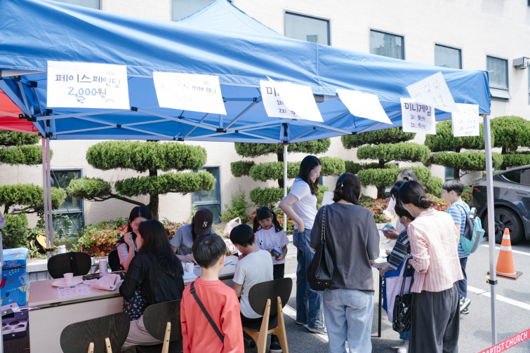 YTo1ODp7czo4OiJGaWxlTmFtZSI7czo0MDoiZDBhMzYwOTEtMDgwZS00ODIwLTkxMGItMzFlNzQ3ODFiOGUzLmpwZyI7czoxMjoiRmlsZURhdGVUaW1lIjtpOjE3NDkzNjkxNDY7czo4OiJGaWxlU2l6ZSI7aToxODEzMDU3O3M6ODoiRmlsZVR5cGUiO2k6MjtzOjg6Ik1pbWVUeXBlIjtzOjEwOiJpbWFnZS9qcGVnIjtzOjEzOiJTZWN0aW9uc0ZvdW5kIjtzOjMwOiJBTllfVEFHLCBJRkQwLCBUSFVNQk5BSUwsIEVYSUYiO3M6ODoiQ09NUFVURUQiO2E6OTp7czo0OiJodG1sIjtzOjI2OiJ3aWR0aD0iMTc1MiIgaGVpZ2h0PSIxMTY4IiI7czo2OiJIZWlnaHQiO2k6MTE2ODtzOjU6IldpZHRoIjtpOjE3NTI7czo3OiJJc0NvbG9yIjtpOjE7czoxNzoiQnl0ZU9yZGVyTW90b3JvbGEiO2k6MDtzOjE1OiJBcGVydHVyZUZOdW1iZXIiO3M6NToiZi81LjYiO3M6OToiQ29weXJpZ2h0IjtzOjQ6IllBQkMiO3M6MTg6IlRodW1ibmFpbC5GaWxlVHlwZSI7aToyO3M6MTg6IlRodW1ibmFpbC5NaW1lVHlwZSI7czoxMDoiaW1hZ2UvanBlZyI7fXM6NDoiTWFrZSI7czo0OiJTT05ZIjtzOjU6Ik1vZGVsIjtzOjg6IklMQ0UtN000IjtzOjExOiJYUmVzb2x1dGlvbiI7czo1OiIyNDAvMSI7czoxMToiWVJlc29sdXRpb24iO3M6NToiMjQwLzEiO3M6MTQ6IlJlc29sdXRpb25Vbml0IjtpOjI7czo4OiJTb2Z0d2FyZSI7czo1MjoiQWRvYmUgUGhvdG9zaG9wIExpZ2h0cm9vbSBDbGFzc2ljIDE0LjMuMSAoTWFjaW50b3NoKSI7czo4OiJEYXRlVGltZSI7czoxOToiMjAyNTowNjowOCAxMzo1OTo1MCI7czo2OiJBcnRpc3QiO3M6NzoiWUFCQ19TRyI7czo5OiJDb3B5cmlnaHQiO3M6NDoiWUFCQyI7czoxNjoiRXhpZl9JRkRfUG9pbnRlciI7aToyNTQ7czo5OiJUSFVNQk5BSUwiO2E6Njp7czoxMToiQ29tcHJlc3Npb24iO2k6NjtzOjExOiJYUmVzb2x1dGlvbiI7czo0OiI3Mi8xIjtzOjExOiJZUmVzb2x1dGlvbiI7czo0OiI3Mi8xIjtzOjE0OiJSZXNvbHV0aW9uVW5pdCI7aToyO3M6MjE6IkpQRUdJbnRlcmNoYW5nZUZvcm1hdCI7aToxMDQwO3M6Mjc6IkpQRUdJbnRlcmNoYW5nZUZvcm1hdExlbmd0aCI7aToyMzEzNDt9czoxMjoiRXhwb3N1cmVUaW1lIjtzOjQ6IjEvNjAiO3M6NzoiRk51bWJlciI7czo1OiI1Ni8xMCI7czoxNToiRXhwb3N1cmVQcm9ncmFtIjtpOjE7czoxNToiSVNPU3BlZWRSYXRpbmdzIjtpOjIwMDtzOjE5OiJVbmRlZmluZWRUYWc6MHg4ODMwIjtpOjI7czoxOToiVW5kZWZpbmVkVGFnOjB4ODgzMiI7aToyMDA7czoxMToiRXhpZlZlcnNpb24iO3M6NDoiMDIzMiI7czoxNjoiRGF0ZVRpbWVPcmlnaW5hbCI7czoxOToiMjAyNTowNjowOCAxMDo0NjowNyI7czoxNzoiRGF0ZVRpbWVEaWdpdGl6ZWQiO3M6MTk6IjIwMjU6MDY6MDggMTA6NDY6MDciO3M6MTk6IlVuZGVmaW5lZFRhZzoweDkwMTAiO3M6NjoiKzA5OjAwIjtzOjE5OiJVbmRlZmluZWRUYWc6MHg5MDExIjtzOjY6IiswOTowMCI7czoxOToiVW5kZWZpbmVkVGFnOjB4OTAxMiI7czo2OiIrMDk6MDAiO3M6MTc6IlNodXR0ZXJTcGVlZFZhbHVlIjtzOjE1OiI1OTA2ODkxLzEwMDAwMDAiO3M6MTM6IkFwZXJ0dXJlVmFsdWUiO3M6MTU6IjQ5NzA4NTQvMTAwMDAwMCI7czoxNToiQnJpZ2h0bmVzc1ZhbHVlIjtzOjEwOiIyMTYzNC8yNTYwIjtzOjE3OiJFeHBvc3VyZUJpYXNWYWx1ZSI7czo0OiIwLzEwIjtzOjE2OiJNYXhBcGVydHVyZVZhbHVlIjtzOjg6IjEwMjQvMjU2IjtzOjEyOiJNZXRlcmluZ01vZGUiO2k6NTtzOjExOiJMaWdodFNvdXJjZSI7aTowO3M6NToiRmxhc2giO2k6MTM7czoxMToiRm9jYWxMZW5ndGgiO3M6NjoiMjUwLzEwIjtzOjE4OiJTdWJTZWNUaW1lT3JpZ2luYWwiO3M6MzoiNTcwIjtzOjE5OiJTdWJTZWNUaW1lRGlnaXRpemVkIjtzOjM6IjU3MCI7czoxMDoiQ29sb3JTcGFjZSI7aTo2NTUzNTtzOjIxOiJGb2NhbFBsYW5lWFJlc29sdXRpb24iO3M6MTQ6IjY0NDQ5MzM5LzMyNzY4IjtzOjIxOiJGb2NhbFBsYW5lWVJlc29sdXRpb24iO3M6MTQ6IjY0NDQ5MzM5LzMyNzY4IjtzOjI0OiJGb2NhbFBsYW5lUmVzb2x1dGlvblVuaXQiO2k6MztzOjEwOiJGaWxlU291cmNlIjtzOjE6IgMiO3M6OToiU2NlbmVUeXBlIjtzOjE6IgEiO3M6MTQ6IkN1c3RvbVJlbmRlcmVkIjtpOjA7czoxMjoiRXhwb3N1cmVNb2RlIjtpOjE7czoxMjoiV2hpdGVCYWxhbmNlIjtpOjE7czoxNjoiRGlnaXRhbFpvb21SYXRpbyI7czo1OiIxNi8xNiI7czoyMToiRm9jYWxMZW5ndGhJbjM1bW1GaWxtIjtpOjI1O3M6MTY6IlNjZW5lQ2FwdHVyZVR5cGUiO2k6MDtzOjg6IkNvbnRyYXN0IjtpOjA7czoxMDoiU2F0dXJhdGlvbiI7aTowO3M6OToiU2hhcnBuZXNzIjtpOjA7czoxOToiVW5kZWZpbmVkVGFnOjB4QTQzMiI7YTo0OntpOjA7czo2OiIyNDAvMTAiO2k6MTtzOjc6IjEwNTAvMTAiO2k6MjtzOjU6IjQwLzEwIjtpOjM7czo1OiI0MC8xMCI7fXM6MTk6IlVuZGVmaW5lZFRhZzoweEE0MzQiO3M6MjA6IkZFIDI0LTEwNW1tIEY0IEcgT1NTIjt9