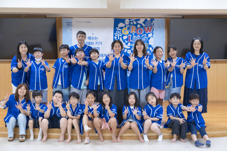 YTo1ODp7czo4OiJGaWxlTmFtZSI7czo0MDoiZDQ5OWFmYzItNGFjMS00YmU4LTk0MDctMGY0ZWFjNDJjNGMwLmpwZyI7czoxMjoiRmlsZURhdGVUaW1lIjtpOjE3NTc4MjkxMTc7czo4OiJGaWxlU2l6ZSI7aToxNjk3OTc2O3M6ODoiRmlsZVR5cGUiO2k6MjtzOjg6Ik1pbWVUeXBlIjtzOjEwOiJpbWFnZS9qcGVnIjtzOjEzOiJTZWN0aW9uc0ZvdW5kIjtzOjMwOiJBTllfVEFHLCBJRkQwLCBUSFVNQk5BSUwsIEVYSUYiO3M6ODoiQ09NUFVURUQiO2E6OTp7czo0OiJodG1sIjtzOjI2OiJ3aWR0aD0iMTcyMSIgaGVpZ2h0PSIxMTQ3IiI7czo2OiJIZWlnaHQiO2k6MTE0NztzOjU6IldpZHRoIjtpOjE3MjE7czo3OiJJc0NvbG9yIjtpOjE7czoxNzoiQnl0ZU9yZGVyTW90b3JvbGEiO2k6MDtzOjE1OiJBcGVydHVyZUZOdW1iZXIiO3M6NToiZi80LjAiO3M6OToiQ29weXJpZ2h0IjtzOjQ6IllBQkMiO3M6MTg6IlRodW1ibmFpbC5GaWxlVHlwZSI7aToyO3M6MTg6IlRodW1ibmFpbC5NaW1lVHlwZSI7czoxMDoiaW1hZ2UvanBlZyI7fXM6NDoiTWFrZSI7czo0OiJTT05ZIjtzOjU6Ik1vZGVsIjtzOjg6IklMQ0UtN000IjtzOjExOiJYUmVzb2x1dGlvbiI7czo1OiIyNDAvMSI7czoxMToiWVJlc29sdXRpb24iO3M6NToiMjQwLzEiO3M6MTQ6IlJlc29sdXRpb25Vbml0IjtpOjI7czo4OiJTb2Z0d2FyZSI7czo1MjoiQWRvYmUgUGhvdG9zaG9wIExpZ2h0cm9vbSBDbGFzc2ljIDE0LjUuMSAoTWFjaW50b3NoKSI7czo4OiJEYXRlVGltZSI7czoxOToiMjAyNTowOToxNCAxNDo1MToxMyI7czo2OiJBcnRpc3QiO3M6NzoiWUFCQ19TRyI7czo5OiJDb3B5cmlnaHQiO3M6NDoiWUFCQyI7czoxNjoiRXhpZl9JRkRfUG9pbnRlciI7aToyNTQ7czo5OiJUSFVNQk5BSUwiO2E6Njp7czoxMToiQ29tcHJlc3Npb24iO2k6NjtzOjExOiJYUmVzb2x1dGlvbiI7czo0OiI3Mi8xIjtzOjExOiJZUmVzb2x1dGlvbiI7czo0OiI3Mi8xIjtzOjE0OiJSZXNvbHV0aW9uVW5pdCI7aToyO3M6MjE6IkpQRUdJbnRlcmNoYW5nZUZvcm1hdCI7aToxMDQwO3M6Mjc6IkpQRUdJbnRlcmNoYW5nZUZvcm1hdExlbmd0aCI7aToyMzI4NTt9czoxMjoiRXhwb3N1cmVUaW1lIjtzOjU6IjEvMTAwIjtzOjc6IkZOdW1iZXIiO3M6MzoiNC8xIjtzOjE1OiJFeHBvc3VyZVByb2dyYW0iO2k6MTtzOjE1OiJJU09TcGVlZFJhdGluZ3MiO2k6MTAwMDtzOjE5OiJVbmRlZmluZWRUYWc6MHg4ODMwIjtpOjI7czoxOToiVW5kZWZpbmVkVGFnOjB4ODgzMiI7aToxMDAwO3M6MTE6IkV4aWZWZXJzaW9uIjtzOjQ6IjAyMzIiO3M6MTY6IkRhdGVUaW1lT3JpZ2luYWwiO3M6MTk6IjIwMjU6MDk6MTQgMTM6NTg6MjkiO3M6MTc6IkRhdGVUaW1lRGlnaXRpemVkIjtzOjE5OiIyMDI1OjA5OjE0IDEzOjU4OjI5IjtzOjE5OiJVbmRlZmluZWRUYWc6MHg5MDEwIjtzOjY6IiswOTowMCI7czoxOToiVW5kZWZpbmVkVGFnOjB4OTAxMSI7czo2OiIrMDk6MDAiO3M6MTk6IlVuZGVmaW5lZFRhZzoweDkwMTIiO3M6NjoiKzA5OjAwIjtzOjE3OiJTaHV0dGVyU3BlZWRWYWx1ZSI7czoxNToiNjY0Mzg1Ni8xMDAwMDAwIjtzOjEzOiJBcGVydHVyZVZhbHVlIjtzOjM6IjQvMSI7czoxNToiQnJpZ2h0bmVzc1ZhbHVlIjtzOjk6IjU5ODQvMjU2MCI7czoxNzoiRXhwb3N1cmVCaWFzVmFsdWUiO3M6NDoiMC8xMCI7czoxNjoiTWF4QXBlcnR1cmVWYWx1ZSI7czo3OiI3NjAvMjU2IjtzOjEyOiJNZXRlcmluZ01vZGUiO2k6NTtzOjExOiJMaWdodFNvdXJjZSI7aToyNTU7czo1OiJGbGFzaCI7aToxNjtzOjExOiJGb2NhbExlbmd0aCI7czo2OiI1MTAvMTAiO3M6MTg6IlN1YlNlY1RpbWVPcmlnaW5hbCI7czozOiI3MzQiO3M6MTk6IlN1YlNlY1RpbWVEaWdpdGl6ZWQiO3M6MzoiNzM0IjtzOjEwOiJDb2xvclNwYWNlIjtpOjY1NTM1O3M6MjE6IkZvY2FsUGxhbmVYUmVzb2x1dGlvbiI7czoxNDoiNjQ0NDkzMzkvMzI3NjgiO3M6MjE6IkZvY2FsUGxhbmVZUmVzb2x1dGlvbiI7czoxNDoiNjQ0NDkzMzkvMzI3NjgiO3M6MjQ6IkZvY2FsUGxhbmVSZXNvbHV0aW9uVW5pdCI7aTozO3M6MTA6IkZpbGVTb3VyY2UiO3M6MToiAyI7czo5OiJTY2VuZVR5cGUiO3M6MToiASI7czoxNDoiQ3VzdG9tUmVuZGVyZWQiO2k6MDtzOjEyOiJFeHBvc3VyZU1vZGUiO2k6MTtzOjEyOiJXaGl0ZUJhbGFuY2UiO2k6MTtzOjE2OiJEaWdpdGFsWm9vbVJhdGlvIjtzOjU6IjE2LzE2IjtzOjIxOiJGb2NhbExlbmd0aEluMzVtbUZpbG0iO2k6NTE7czoxNjoiU2NlbmVDYXB0dXJlVHlwZSI7aTowO3M6ODoiQ29udHJhc3QiO2k6MDtzOjEwOiJTYXR1cmF0aW9uIjtpOjA7czo5OiJTaGFycG5lc3MiO2k6MDtzOjE5OiJVbmRlZmluZWRUYWc6MHhBNDMyIjthOjQ6e2k6MDtzOjY6IjI0MC8xMCI7aToxO3M6NjoiNzAwLzEwIjtpOjI7czo1OiIyOC8xMCI7aTozO3M6NToiMjgvMTAiO31zOjE5OiJVbmRlZmluZWRUYWc6MHhBNDM0IjtzOjIxOiJGRSAyNC03MG1tIEYyLjggR00gSUkiO30=