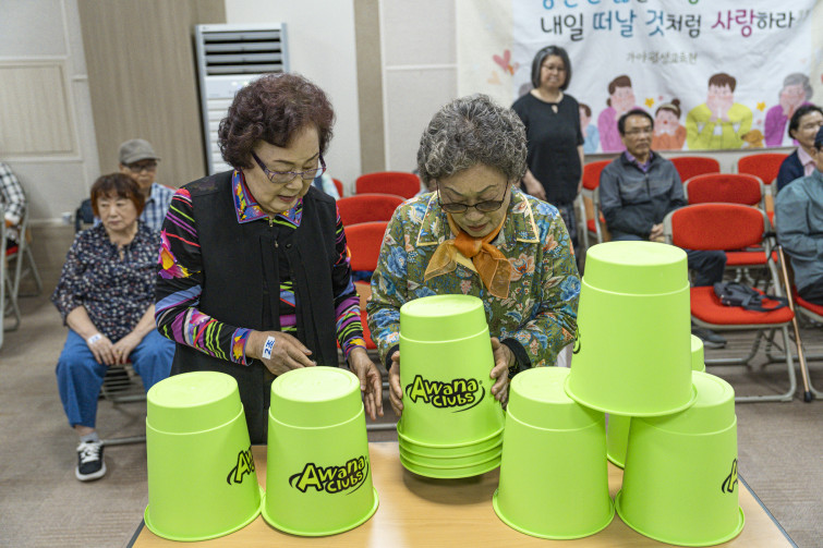 YTo1ODp7czo4OiJGaWxlTmFtZSI7czo0MDoiZDg4MjU4ZGYtNjFiNS00N2M0LWI1NDQtOGE2Yjk3OTU5YWYwLmpwZyI7czoxMjoiRmlsZURhdGVUaW1lIjtpOjE3NDg1ODU0OTA7czo4OiJGaWxlU2l6ZSI7aToyNTkyNTk2O3M6ODoiRmlsZVR5cGUiO2k6MjtzOjg6Ik1pbWVUeXBlIjtzOjEwOiJpbWFnZS9qcGVnIjtzOjEzOiJTZWN0aW9uc0ZvdW5kIjtzOjMwOiJBTllfVEFHLCBJRkQwLCBUSFVNQk5BSUwsIEVYSUYiO3M6ODoiQ09NUFVURUQiO2E6OTp7czo0OiJodG1sIjtzOjI2OiJ3aWR0aD0iMTc0NSIgaGVpZ2h0PSIxMTYzIiI7czo2OiJIZWlnaHQiO2k6MTE2MztzOjU6IldpZHRoIjtpOjE3NDU7czo3OiJJc0NvbG9yIjtpOjE7czoxNzoiQnl0ZU9yZGVyTW90b3JvbGEiO2k6MDtzOjE1OiJBcGVydHVyZUZOdW1iZXIiO3M6NToiZi8yLjgiO3M6OToiQ29weXJpZ2h0IjtzOjQ6IllBQkMiO3M6MTg6IlRodW1ibmFpbC5GaWxlVHlwZSI7aToyO3M6MTg6IlRodW1ibmFpbC5NaW1lVHlwZSI7czoxMDoiaW1hZ2UvanBlZyI7fXM6NDoiTWFrZSI7czo0OiJTT05ZIjtzOjU6Ik1vZGVsIjtzOjg6IklMQ0UtN000IjtzOjExOiJYUmVzb2x1dGlvbiI7czo1OiIyNDAvMSI7czoxMToiWVJlc29sdXRpb24iO3M6NToiMjQwLzEiO3M6MTQ6IlJlc29sdXRpb25Vbml0IjtpOjI7czo4OiJTb2Z0d2FyZSI7czo1MjoiQWRvYmUgUGhvdG9zaG9wIExpZ2h0cm9vbSBDbGFzc2ljIDE0LjMuMSAoTWFjaW50b3NoKSI7czo4OiJEYXRlVGltZSI7czoxOToiMjAyNTowNTozMCAxNTowODozNyI7czo2OiJBcnRpc3QiO3M6NzoiWUFCQ19TRyI7czo5OiJDb3B5cmlnaHQiO3M6NDoiWUFCQyI7czoxNjoiRXhpZl9JRkRfUG9pbnRlciI7aToyNTQ7czo5OiJUSFVNQk5BSUwiO2E6Njp7czoxMToiQ29tcHJlc3Npb24iO2k6NjtzOjExOiJYUmVzb2x1dGlvbiI7czo0OiI3Mi8xIjtzOjExOiJZUmVzb2x1dGlvbiI7czo0OiI3Mi8xIjtzOjE0OiJSZXNvbHV0aW9uVW5pdCI7aToyO3M6MjE6IkpQRUdJbnRlcmNoYW5nZUZvcm1hdCI7aToxMDQwO3M6Mjc6IkpQRUdJbnRlcmNoYW5nZUZvcm1hdExlbmd0aCI7aToxODkzNDt9czoxMjoiRXhwb3N1cmVUaW1lIjtzOjU6IjEvMzIwIjtzOjc6IkZOdW1iZXIiO3M6NToiMjgvMTAiO3M6MTU6IkV4cG9zdXJlUHJvZ3JhbSI7aToxO3M6MTU6IklTT1NwZWVkUmF0aW5ncyI7aToxMDAwO3M6MTk6IlVuZGVmaW5lZFRhZzoweDg4MzAiO2k6MjtzOjE5OiJVbmRlZmluZWRUYWc6MHg4ODMyIjtpOjEwMDA7czoxMToiRXhpZlZlcnNpb24iO3M6NDoiMDIzMiI7czoxNjoiRGF0ZVRpbWVPcmlnaW5hbCI7czoxOToiMjAyNTowNTozMCAxMToyNTo1MyI7czoxNzoiRGF0ZVRpbWVEaWdpdGl6ZWQiO3M6MTk6IjIwMjU6MDU6MzAgMTE6MjU6NTMiO3M6MTk6IlVuZGVmaW5lZFRhZzoweDkwMTAiO3M6NjoiKzA5OjAwIjtzOjE5OiJVbmRlZmluZWRUYWc6MHg5MDExIjtzOjY6IiswOTowMCI7czoxOToiVW5kZWZpbmVkVGFnOjB4OTAxMiI7czo2OiIrMDk6MDAiO3M6MTc6IlNodXR0ZXJTcGVlZFZhbHVlIjtzOjE1OiI4MzIxOTI4LzEwMDAwMDAiO3M6MTM6IkFwZXJ0dXJlVmFsdWUiO3M6MTU6IjI5NzA4NTQvMTAwMDAwMCI7czoxNToiQnJpZ2h0bmVzc1ZhbHVlIjtzOjk6IjY2NjQvMjU2MCI7czoxNzoiRXhwb3N1cmVCaWFzVmFsdWUiO3M6NDoiMC8xMCI7czoxNjoiTWF4QXBlcnR1cmVWYWx1ZSI7czo3OiI3NjAvMjU2IjtzOjEyOiJNZXRlcmluZ01vZGUiO2k6NTtzOjExOiJMaWdodFNvdXJjZSI7aTowO3M6NToiRmxhc2giO2k6MTY7czoxMToiRm9jYWxMZW5ndGgiO3M6NjoiMzMwLzEwIjtzOjE4OiJTdWJTZWNUaW1lT3JpZ2luYWwiO3M6MzoiNjU1IjtzOjE5OiJTdWJTZWNUaW1lRGlnaXRpemVkIjtzOjM6IjY1NSI7czoxMDoiQ29sb3JTcGFjZSI7aTo2NTUzNTtzOjIxOiJGb2NhbFBsYW5lWFJlc29sdXRpb24iO3M6MTQ6IjY0NDQ5MzM5LzMyNzY4IjtzOjIxOiJGb2NhbFBsYW5lWVJlc29sdXRpb24iO3M6MTQ6IjY0NDQ5MzM5LzMyNzY4IjtzOjI0OiJGb2NhbFBsYW5lUmVzb2x1dGlvblVuaXQiO2k6MztzOjEwOiJGaWxlU291cmNlIjtzOjE6IgMiO3M6OToiU2NlbmVUeXBlIjtzOjE6IgEiO3M6MTQ6IkN1c3RvbVJlbmRlcmVkIjtpOjA7czoxMjoiRXhwb3N1cmVNb2RlIjtpOjE7czoxMjoiV2hpdGVCYWxhbmNlIjtpOjE7czoxNjoiRGlnaXRhbFpvb21SYXRpbyI7czo1OiIxNi8xNiI7czoyMToiRm9jYWxMZW5ndGhJbjM1bW1GaWxtIjtpOjMzO3M6MTY6IlNjZW5lQ2FwdHVyZVR5cGUiO2k6MDtzOjg6IkNvbnRyYXN0IjtpOjA7czoxMDoiU2F0dXJhdGlvbiI7aTowO3M6OToiU2hhcnBuZXNzIjtpOjA7czoxOToiVW5kZWZpbmVkVGFnOjB4QTQzMiI7YTo0OntpOjA7czo2OiIyNDAvMTAiO2k6MTtzOjY6IjcwMC8xMCI7aToyO3M6NToiMjgvMTAiO2k6MztzOjU6IjI4LzEwIjt9czoxOToiVW5kZWZpbmVkVGFnOjB4QTQzNCI7czoyMToiRkUgMjQtNzBtbSBGMi44IEdNIElJIjt9