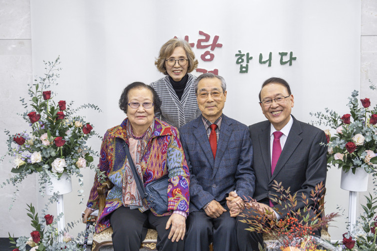 YTo1ODp7czo4OiJGaWxlTmFtZSI7czo0MDoiZDhjNWFiMjUtMzIwZi00NmMxLTg3YWQtM2ViNTU4OGRhZDU4LmpwZyI7czoxMjoiRmlsZURhdGVUaW1lIjtpOjE3MzMzODYxMzE7czo4OiJGaWxlU2l6ZSI7aToyMTc2NTU1O3M6ODoiRmlsZVR5cGUiO2k6MjtzOjg6Ik1pbWVUeXBlIjtzOjEwOiJpbWFnZS9qcGVnIjtzOjEzOiJTZWN0aW9uc0ZvdW5kIjtzOjMwOiJBTllfVEFHLCBJRkQwLCBUSFVNQk5BSUwsIEVYSUYiO3M6ODoiQ09NUFVURUQiO2E6OTp7czo0OiJodG1sIjtzOjI2OiJ3aWR0aD0iMTc0OCIgaGVpZ2h0PSIxMTY1IiI7czo2OiJIZWlnaHQiO2k6MTE2NTtzOjU6IldpZHRoIjtpOjE3NDg7czo3OiJJc0NvbG9yIjtpOjE7czoxNzoiQnl0ZU9yZGVyTW90b3JvbGEiO2k6MDtzOjE1OiJBcGVydHVyZUZOdW1iZXIiO3M6NToiZi8yLjgiO3M6OToiQ29weXJpZ2h0IjtzOjQ6IllBQkMiO3M6MTg6IlRodW1ibmFpbC5GaWxlVHlwZSI7aToyO3M6MTg6IlRodW1ibmFpbC5NaW1lVHlwZSI7czoxMDoiaW1hZ2UvanBlZyI7fXM6NDoiTWFrZSI7czo0OiJTT05ZIjtzOjU6Ik1vZGVsIjtzOjg6IklMQ0UtN000IjtzOjExOiJYUmVzb2x1dGlvbiI7czo1OiIyNDAvMSI7czoxMToiWVJlc29sdXRpb24iO3M6NToiMjQwLzEiO3M6MTQ6IlJlc29sdXRpb25Vbml0IjtpOjI7czo4OiJTb2Z0d2FyZSI7czo1MjoiQWRvYmUgUGhvdG9zaG9wIExpZ2h0cm9vbSBDbGFzc2ljIDE0LjAuMSAoTWFjaW50b3NoKSI7czo4OiJEYXRlVGltZSI7czoxOToiMjAyNDoxMjowNSAxNzowNjoyMCI7czo2OiJBcnRpc3QiO3M6NzoiWUFCQ19TRyI7czo5OiJDb3B5cmlnaHQiO3M6NDoiWUFCQyI7czoxNjoiRXhpZl9JRkRfUG9pbnRlciI7aToyNTQ7czo5OiJUSFVNQk5BSUwiO2E6Njp7czoxMToiQ29tcHJlc3Npb24iO2k6NjtzOjExOiJYUmVzb2x1dGlvbiI7czo0OiI3Mi8xIjtzOjExOiJZUmVzb2x1dGlvbiI7czo0OiI3Mi8xIjtzOjE0OiJSZXNvbHV0aW9uVW5pdCI7aToyO3M6MjE6IkpQRUdJbnRlcmNoYW5nZUZvcm1hdCI7aToxMDQwO3M6Mjc6IkpQRUdJbnRlcmNoYW5nZUZvcm1hdExlbmd0aCI7aToxNzcwOTt9czoxMjoiRXhwb3N1cmVUaW1lIjtzOjU6IjEvMTYwIjtzOjc6IkZOdW1iZXIiO3M6NToiMjgvMTAiO3M6MTU6IkV4cG9zdXJlUHJvZ3JhbSI7aToxO3M6MTU6IklTT1NwZWVkUmF0aW5ncyI7aTo2NDA7czoxOToiVW5kZWZpbmVkVGFnOjB4ODgzMCI7aToyO3M6MTk6IlVuZGVmaW5lZFRhZzoweDg4MzIiO2k6NjQwO3M6MTE6IkV4aWZWZXJzaW9uIjtzOjQ6IjAyMzIiO3M6MTY6IkRhdGVUaW1lT3JpZ2luYWwiO3M6MTk6IjIwMjQ6MTI6MDEgMTM6MTQ6MDciO3M6MTc6IkRhdGVUaW1lRGlnaXRpemVkIjtzOjE5OiIyMDI0OjEyOjAxIDEzOjE0OjA3IjtzOjE5OiJVbmRlZmluZWRUYWc6MHg5MDEwIjtzOjY6IiswOTowMCI7czoxOToiVW5kZWZpbmVkVGFnOjB4OTAxMSI7czo2OiIrMDk6MDAiO3M6MTk6IlVuZGVmaW5lZFRhZzoweDkwMTIiO3M6NjoiKzA5OjAwIjtzOjE3OiJTaHV0dGVyU3BlZWRWYWx1ZSI7czoxNToiNzMyMTkyOC8xMDAwMDAwIjtzOjEzOiJBcGVydHVyZVZhbHVlIjtzOjE1OiIyOTcwODU0LzEwMDAwMDAiO3M6MTU6IkJyaWdodG5lc3NWYWx1ZSI7czo5OiI1NzE0LzI1NjAiO3M6MTc6IkV4cG9zdXJlQmlhc1ZhbHVlIjtzOjQ6IjAvMTAiO3M6MTY6Ik1heEFwZXJ0dXJlVmFsdWUiO3M6NzoiNzYwLzI1NiI7czoxMjoiTWV0ZXJpbmdNb2RlIjtpOjI1NTtzOjExOiJMaWdodFNvdXJjZSI7aTowO3M6NToiRmxhc2giO2k6MTM7czoxMToiRm9jYWxMZW5ndGgiO3M6NjoiNDMwLzEwIjtzOjE4OiJTdWJTZWNUaW1lT3JpZ2luYWwiO3M6MzoiNzc0IjtzOjE5OiJTdWJTZWNUaW1lRGlnaXRpemVkIjtzOjM6Ijc3NCI7czoxMDoiQ29sb3JTcGFjZSI7aTo2NTUzNTtzOjIxOiJGb2NhbFBsYW5lWFJlc29sdXRpb24iO3M6MTQ6IjY0NDQ5MzM5LzMyNzY4IjtzOjIxOiJGb2NhbFBsYW5lWVJlc29sdXRpb24iO3M6MTQ6IjY0NDQ5MzM5LzMyNzY4IjtzOjI0OiJGb2NhbFBsYW5lUmVzb2x1dGlvblVuaXQiO2k6MztzOjEwOiJGaWxlU291cmNlIjtzOjE6IgMiO3M6OToiU2NlbmVUeXBlIjtzOjE6IgEiO3M6MTQ6IkN1c3RvbVJlbmRlcmVkIjtpOjA7czoxMjoiRXhwb3N1cmVNb2RlIjtpOjE7czoxMjoiV2hpdGVCYWxhbmNlIjtpOjA7czoxNjoiRGlnaXRhbFpvb21SYXRpbyI7czo1OiIxNi8xNiI7czoyMToiRm9jYWxMZW5ndGhJbjM1bW1GaWxtIjtpOjQzO3M6MTY6IlNjZW5lQ2FwdHVyZVR5cGUiO2k6MDtzOjg6IkNvbnRyYXN0IjtpOjA7czoxMDoiU2F0dXJhdGlvbiI7aTowO3M6OToiU2hhcnBuZXNzIjtpOjA7czoxOToiVW5kZWZpbmVkVGFnOjB4QTQzMiI7YTo0OntpOjA7czo2OiIyNDAvMTAiO2k6MTtzOjY6IjcwMC8xMCI7aToyO3M6NToiMjgvMTAiO2k6MztzOjU6IjI4LzEwIjt9czoxOToiVW5kZWZpbmVkVGFnOjB4QTQzNCI7czoyMToiRkUgMjQtNzBtbSBGMi44IEdNIElJIjt9