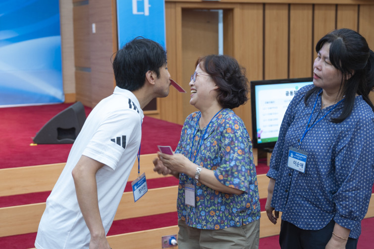 YTo1ODp7czo4OiJGaWxlTmFtZSI7czo0MDoiZDlmODBjNTItZjY1ZC00ODlhLTg4NjEtYjQ1NzcyMWViMzE2LmpwZyI7czoxMjoiRmlsZURhdGVUaW1lIjtpOjE3NTY1NDkyNDA7czo4OiJGaWxlU2l6ZSI7aTo3MDA1NjU7czo4OiJGaWxlVHlwZSI7aToyO3M6ODoiTWltZVR5cGUiO3M6MTA6ImltYWdlL2pwZWciO3M6MTM6IlNlY3Rpb25zRm91bmQiO3M6MzA6IkFOWV9UQUcsIElGRDAsIFRIVU1CTkFJTCwgRVhJRiI7czo4OiJDT01QVVRFRCI7YTo5OntzOjQ6Imh0bWwiO3M6MjU6IndpZHRoPSIxMTM5IiBoZWlnaHQ9Ijc1OSIiO3M6NjoiSGVpZ2h0IjtpOjc1OTtzOjU6IldpZHRoIjtpOjExMzk7czo3OiJJc0NvbG9yIjtpOjE7czoxNzoiQnl0ZU9yZGVyTW90b3JvbGEiO2k6MDtzOjE1OiJBcGVydHVyZUZOdW1iZXIiO3M6NToiZi8yLjgiO3M6OToiQ29weXJpZ2h0IjtzOjQ6IllBQkMiO3M6MTg6IlRodW1ibmFpbC5GaWxlVHlwZSI7aToyO3M6MTg6IlRodW1ibmFpbC5NaW1lVHlwZSI7czoxMDoiaW1hZ2UvanBlZyI7fXM6NDoiTWFrZSI7czo0OiJTT05ZIjtzOjU6Ik1vZGVsIjtzOjg6IklMQ0UtN000IjtzOjExOiJYUmVzb2x1dGlvbiI7czo1OiIyNDAvMSI7czoxMToiWVJlc29sdXRpb24iO3M6NToiMjQwLzEiO3M6MTQ6IlJlc29sdXRpb25Vbml0IjtpOjI7czo4OiJTb2Z0d2FyZSI7czo1MjoiQWRvYmUgUGhvdG9zaG9wIExpZ2h0cm9vbSBDbGFzc2ljIDE0LjUuMSAoTWFjaW50b3NoKSI7czo4OiJEYXRlVGltZSI7czoxOToiMjAyNTowODozMCAxOToxNjowOSI7czo2OiJBcnRpc3QiO3M6NzoiWUFCQ19TRyI7czo5OiJDb3B5cmlnaHQiO3M6NDoiWUFCQyI7czoxNjoiRXhpZl9JRkRfUG9pbnRlciI7aToyNTQ7czo5OiJUSFVNQk5BSUwiO2E6Njp7czoxMToiQ29tcHJlc3Npb24iO2k6NjtzOjExOiJYUmVzb2x1dGlvbiI7czo0OiI3Mi8xIjtzOjExOiJZUmVzb2x1dGlvbiI7czo0OiI3Mi8xIjtzOjE0OiJSZXNvbHV0aW9uVW5pdCI7aToyO3M6MjE6IkpQRUdJbnRlcmNoYW5nZUZvcm1hdCI7aToxMDQwO3M6Mjc6IkpQRUdJbnRlcmNoYW5nZUZvcm1hdExlbmd0aCI7aToxODk0OTt9czoxMjoiRXhwb3N1cmVUaW1lIjtzOjQ6IjEvNjAiO3M6NzoiRk51bWJlciI7czo1OiIyOC8xMCI7czoxNToiRXhwb3N1cmVQcm9ncmFtIjtpOjE7czoxNToiSVNPU3BlZWRSYXRpbmdzIjtpOjI1MDtzOjE5OiJVbmRlZmluZWRUYWc6MHg4ODMwIjtpOjI7czoxOToiVW5kZWZpbmVkVGFnOjB4ODgzMiI7aToyNTA7czoxMToiRXhpZlZlcnNpb24iO3M6NDoiMDIzMiI7czoxNjoiRGF0ZVRpbWVPcmlnaW5hbCI7czoxOToiMjAyNTowODozMCAxNjoyOTowNCI7czoxNzoiRGF0ZVRpbWVEaWdpdGl6ZWQiO3M6MTk6IjIwMjU6MDg6MzAgMTY6Mjk6MDQiO3M6MTk6IlVuZGVmaW5lZFRhZzoweDkwMTAiO3M6NjoiKzA5OjAwIjtzOjE5OiJVbmRlZmluZWRUYWc6MHg5MDExIjtzOjY6IiswOTowMCI7czoxOToiVW5kZWZpbmVkVGFnOjB4OTAxMiI7czo2OiIrMDk6MDAiO3M6MTc6IlNodXR0ZXJTcGVlZFZhbHVlIjtzOjE1OiI1OTA2ODkxLzEwMDAwMDAiO3M6MTM6IkFwZXJ0dXJlVmFsdWUiO3M6MTU6IjI5NzA4NTQvMTAwMDAwMCI7czoxNToiQnJpZ2h0bmVzc1ZhbHVlIjtzOjk6IjUxNTQvMjU2MCI7czoxNzoiRXhwb3N1cmVCaWFzVmFsdWUiO3M6NDoiMC8xMCI7czoxNjoiTWF4QXBlcnR1cmVWYWx1ZSI7czo3OiI3NjAvMjU2IjtzOjEyOiJNZXRlcmluZ01vZGUiO2k6NTtzOjExOiJMaWdodFNvdXJjZSI7aTowO3M6NToiRmxhc2giO2k6MTM7czoxMToiRm9jYWxMZW5ndGgiO3M6NjoiMzgwLzEwIjtzOjE4OiJTdWJTZWNUaW1lT3JpZ2luYWwiO3M6MzoiMzU3IjtzOjE5OiJTdWJTZWNUaW1lRGlnaXRpemVkIjtzOjM6IjM1NyI7czoxMDoiQ29sb3JTcGFjZSI7aTo2NTUzNTtzOjIxOiJGb2NhbFBsYW5lWFJlc29sdXRpb24iO3M6MTQ6IjY0NDQ5MzM5LzMyNzY4IjtzOjIxOiJGb2NhbFBsYW5lWVJlc29sdXRpb24iO3M6MTQ6IjY0NDQ5MzM5LzMyNzY4IjtzOjI0OiJGb2NhbFBsYW5lUmVzb2x1dGlvblVuaXQiO2k6MztzOjEwOiJGaWxlU291cmNlIjtzOjE6IgMiO3M6OToiU2NlbmVUeXBlIjtzOjE6IgEiO3M6MTQ6IkN1c3RvbVJlbmRlcmVkIjtpOjA7czoxMjoiRXhwb3N1cmVNb2RlIjtpOjE7czoxMjoiV2hpdGVCYWxhbmNlIjtpOjE7czoxNjoiRGlnaXRhbFpvb21SYXRpbyI7czo1OiIxNi8xNiI7czoyMToiRm9jYWxMZW5ndGhJbjM1bW1GaWxtIjtpOjU3O3M6MTY6IlNjZW5lQ2FwdHVyZVR5cGUiO2k6MDtzOjg6IkNvbnRyYXN0IjtpOjA7czoxMDoiU2F0dXJhdGlvbiI7aTowO3M6OToiU2hhcnBuZXNzIjtpOjA7czoxOToiVW5kZWZpbmVkVGFnOjB4QTQzMiI7YTo0OntpOjA7czo2OiIyNDAvMTAiO2k6MTtzOjY6IjcwMC8xMCI7aToyO3M6NToiMjgvMTAiO2k6MztzOjU6IjI4LzEwIjt9czoxOToiVW5kZWZpbmVkVGFnOjB4QTQzNCI7czoyMToiRkUgMjQtNzBtbSBGMi44IEdNIElJIjt9