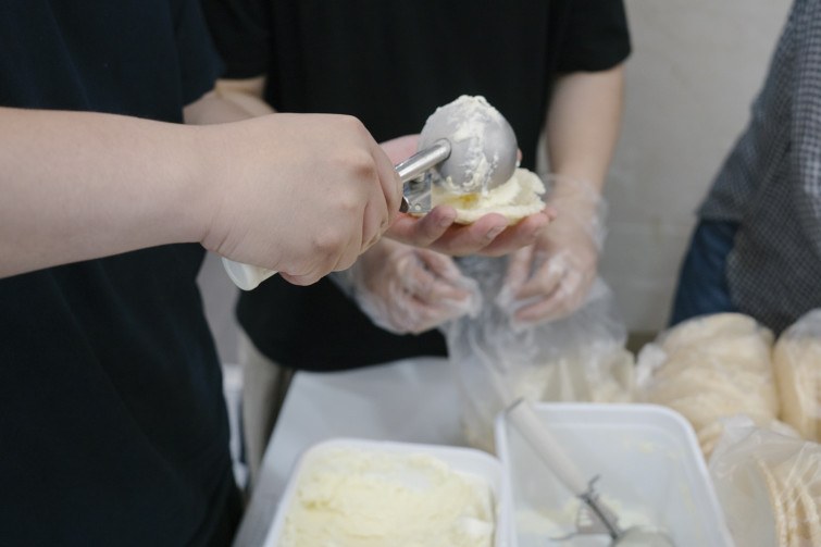 YTo1NDp7czo4OiJGaWxlTmFtZSI7czo0MDoiZGUyZTg3Y2QtMzY1MC00YjVlLWIwYzgtMDM5OWM0OWNlMDliLmpwZyI7czoxMjoiRmlsZURhdGVUaW1lIjtpOjE3NDkzNjkxNDI7czo4OiJGaWxlU2l6ZSI7aTo2NTMxMTc7czo4OiJGaWxlVHlwZSI7aToyO3M6ODoiTWltZVR5cGUiO3M6MTA6ImltYWdlL2pwZWciO3M6MTM6IlNlY3Rpb25zRm91bmQiO3M6MzA6IkFOWV9UQUcsIElGRDAsIFRIVU1CTkFJTCwgRVhJRiI7czo4OiJDT01QVVRFRCI7YTo4OntzOjQ6Imh0bWwiO3M6MjY6IndpZHRoPSIxNTAwIiBoZWlnaHQ9IjEwMDAiIjtzOjY6IkhlaWdodCI7aToxMDAwO3M6NToiV2lkdGgiO2k6MTUwMDtzOjc6IklzQ29sb3IiO2k6MTtzOjE3OiJCeXRlT3JkZXJNb3Rvcm9sYSI7aTowO3M6MTU6IkFwZXJ0dXJlRk51bWJlciI7czo1OiJmLzIuOCI7czoxODoiVGh1bWJuYWlsLkZpbGVUeXBlIjtpOjI7czoxODoiVGh1bWJuYWlsLk1pbWVUeXBlIjtzOjEwOiJpbWFnZS9qcGVnIjt9czo0OiJNYWtlIjtzOjQ6IlNPTlkiO3M6NToiTW9kZWwiO3M6OToiSUxDRS02NDAwIjtzOjExOiJYUmVzb2x1dGlvbiI7czo1OiIyNDAvMSI7czoxMToiWVJlc29sdXRpb24iO3M6NToiMjQwLzEiO3M6MTQ6IlJlc29sdXRpb25Vbml0IjtpOjI7czo4OiJTb2Z0d2FyZSI7czo1MjoiQWRvYmUgUGhvdG9zaG9wIExpZ2h0cm9vbSBDbGFzc2ljIDE0LjMuMSAoTWFjaW50b3NoKSI7czo4OiJEYXRlVGltZSI7czoxOToiMjAyNTowNjowOCAxMzo1OTozNiI7czoxNjoiRXhpZl9JRkRfUG9pbnRlciI7aToyMTY7czo5OiJUSFVNQk5BSUwiO2E6Njp7czoxMToiQ29tcHJlc3Npb24iO2k6NjtzOjExOiJYUmVzb2x1dGlvbiI7czo0OiI3Mi8xIjtzOjExOiJZUmVzb2x1dGlvbiI7czo0OiI3Mi8xIjtzOjE0OiJSZXNvbHV0aW9uVW5pdCI7aToyO3M6MjE6IkpQRUdJbnRlcmNoYW5nZUZvcm1hdCI7aTo5Nzg7czoyNzoiSlBFR0ludGVyY2hhbmdlRm9ybWF0TGVuZ3RoIjtpOjg5NDg7fXM6MTI6IkV4cG9zdXJlVGltZSI7czo0OiIxLzkwIjtzOjc6IkZOdW1iZXIiO3M6NToiMjgvMTAiO3M6MTU6IkV4cG9zdXJlUHJvZ3JhbSI7aToxO3M6MTU6IklTT1NwZWVkUmF0aW5ncyI7aTo0MDA7czoxOToiVW5kZWZpbmVkVGFnOjB4ODgzMCI7aToyO3M6MTk6IlVuZGVmaW5lZFRhZzoweDg4MzIiO2k6NDAwO3M6MTE6IkV4aWZWZXJzaW9uIjtzOjQ6IjAyMzEiO3M6MTY6IkRhdGVUaW1lT3JpZ2luYWwiO3M6MTk6IjIwMTk6MDI6MDQgMjI6NTA6MDAiO3M6MTc6IkRhdGVUaW1lRGlnaXRpemVkIjtzOjE5OiIyMDE5OjAyOjA0IDIyOjUwOjAwIjtzOjE5OiJVbmRlZmluZWRUYWc6MHg5MDEwIjtzOjY6IiswOTowMCI7czoxOToiVW5kZWZpbmVkVGFnOjB4OTAxMSI7czo2OiIrMDk6MDAiO3M6MTk6IlVuZGVmaW5lZFRhZzoweDkwMTIiO3M6NjoiKzA5OjAwIjtzOjE3OiJTaHV0dGVyU3BlZWRWYWx1ZSI7czoxNToiNjQ5MTg1My8xMDAwMDAwIjtzOjEzOiJBcGVydHVyZVZhbHVlIjtzOjE1OiIyOTcwODU0LzEwMDAwMDAiO3M6MTU6IkJyaWdodG5lc3NWYWx1ZSI7czo5OiIyMTQ0LzI1NjAiO3M6MTc6IkV4cG9zdXJlQmlhc1ZhbHVlIjtzOjQ6IjAvMTAiO3M6MTY6Ik1heEFwZXJ0dXJlVmFsdWUiO3M6NzoiNzYwLzI1NiI7czoxMjoiTWV0ZXJpbmdNb2RlIjtpOjU7czoxMToiTGlnaHRTb3VyY2UiO2k6MDtzOjU6IkZsYXNoIjtpOjE2O3M6MTE6IkZvY2FsTGVuZ3RoIjtzOjY6IjI0MC8xMCI7czoxMDoiQ29sb3JTcGFjZSI7aTo2NTUzNTtzOjIxOiJGb2NhbFBsYW5lWFJlc29sdXRpb24iO3M6MTQ6IjgzNjYyOTc5LzMyNzY4IjtzOjIxOiJGb2NhbFBsYW5lWVJlc29sdXRpb24iO3M6MTQ6IjgzNjYyOTc5LzMyNzY4IjtzOjI0OiJGb2NhbFBsYW5lUmVzb2x1dGlvblVuaXQiO2k6MztzOjEwOiJGaWxlU291cmNlIjtzOjE6IgMiO3M6OToiU2NlbmVUeXBlIjtzOjE6IgEiO3M6MTQ6IkN1c3RvbVJlbmRlcmVkIjtpOjA7czoxMjoiRXhwb3N1cmVNb2RlIjtpOjE7czoxMjoiV2hpdGVCYWxhbmNlIjtpOjA7czoxNjoiRGlnaXRhbFpvb21SYXRpbyI7czo1OiIxNi8xNiI7czoyMToiRm9jYWxMZW5ndGhJbjM1bW1GaWxtIjtpOjM2O3M6MTY6IlNjZW5lQ2FwdHVyZVR5cGUiO2k6MDtzOjg6IkNvbnRyYXN0IjtpOjA7czoxMDoiU2F0dXJhdGlvbiI7aTowO3M6OToiU2hhcnBuZXNzIjtpOjA7czoxOToiVW5kZWZpbmVkVGFnOjB4QTQzMiI7YTo0OntpOjA7czo2OiIyNDAvMTAiO2k6MTtzOjY6IjcwMC8xMCI7aToyO3M6NToiMjgvMTAiO2k6MztzOjU6IjI4LzEwIjt9czoxOToiVW5kZWZpbmVkVGFnOjB4QTQzNCI7czoyMToiRkUgMjQtNzBtbSBGMi44IEdNIElJIjt9