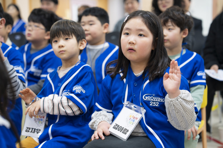 YTo1ODp7czo4OiJGaWxlTmFtZSI7czo0MDoiZTE4ZWQ0ZDctNDQ4Zi00NzJmLTg1NGYtZjJjNDJiYTBhODBjLmpwZyI7czoxMjoiRmlsZURhdGVUaW1lIjtpOjE3NDIxMTAxMDk7czo4OiJGaWxlU2l6ZSI7aToxNDIzMzQ5O3M6ODoiRmlsZVR5cGUiO2k6MjtzOjg6Ik1pbWVUeXBlIjtzOjEwOiJpbWFnZS9qcGVnIjtzOjEzOiJTZWN0aW9uc0ZvdW5kIjtzOjMwOiJBTllfVEFHLCBJRkQwLCBUSFVNQk5BSUwsIEVYSUYiO3M6ODoiQ09NUFVURUQiO2E6OTp7czo0OiJodG1sIjtzOjI2OiJ3aWR0aD0iMTc1MiIgaGVpZ2h0PSIxMTY4IiI7czo2OiJIZWlnaHQiO2k6MTE2ODtzOjU6IldpZHRoIjtpOjE3NTI7czo3OiJJc0NvbG9yIjtpOjE7czoxNzoiQnl0ZU9yZGVyTW90b3JvbGEiO2k6MDtzOjE1OiJBcGVydHVyZUZOdW1iZXIiO3M6NToiZi8yLjgiO3M6OToiQ29weXJpZ2h0IjtzOjQ6IllBQkMiO3M6MTg6IlRodW1ibmFpbC5GaWxlVHlwZSI7aToyO3M6MTg6IlRodW1ibmFpbC5NaW1lVHlwZSI7czoxMDoiaW1hZ2UvanBlZyI7fXM6NDoiTWFrZSI7czo0OiJTT05ZIjtzOjU6Ik1vZGVsIjtzOjg6IklMQ0UtN000IjtzOjExOiJYUmVzb2x1dGlvbiI7czo1OiIyNDAvMSI7czoxMToiWVJlc29sdXRpb24iO3M6NToiMjQwLzEiO3M6MTQ6IlJlc29sdXRpb25Vbml0IjtpOjI7czo4OiJTb2Z0d2FyZSI7czo1MDoiQWRvYmUgUGhvdG9zaG9wIExpZ2h0cm9vbSBDbGFzc2ljIDE0LjIgKE1hY2ludG9zaCkiO3M6ODoiRGF0ZVRpbWUiO3M6MTk6IjIwMjU6MDM6MTYgMTY6Mjc6MjIiO3M6NjoiQXJ0aXN0IjtzOjc6IllBQkNfU0ciO3M6OToiQ29weXJpZ2h0IjtzOjQ6IllBQkMiO3M6MTY6IkV4aWZfSUZEX1BvaW50ZXIiO2k6MjUyO3M6OToiVEhVTUJOQUlMIjthOjY6e3M6MTE6IkNvbXByZXNzaW9uIjtpOjY7czoxMToiWFJlc29sdXRpb24iO3M6NDoiNzIvMSI7czoxMToiWVJlc29sdXRpb24iO3M6NDoiNzIvMSI7czoxNDoiUmVzb2x1dGlvblVuaXQiO2k6MjtzOjIxOiJKUEVHSW50ZXJjaGFuZ2VGb3JtYXQiO2k6MTAzODtzOjI3OiJKUEVHSW50ZXJjaGFuZ2VGb3JtYXRMZW5ndGgiO2k6MjIxNDI7fXM6MTI6IkV4cG9zdXJlVGltZSI7czo1OiIxLzEwMCI7czo3OiJGTnVtYmVyIjtzOjU6IjI4LzEwIjtzOjE1OiJFeHBvc3VyZVByb2dyYW0iO2k6MTtzOjE1OiJJU09TcGVlZFJhdGluZ3MiO2k6MzIwO3M6MTk6IlVuZGVmaW5lZFRhZzoweDg4MzAiO2k6MjtzOjE5OiJVbmRlZmluZWRUYWc6MHg4ODMyIjtpOjMyMDtzOjExOiJFeGlmVmVyc2lvbiI7czo0OiIwMjMyIjtzOjE2OiJEYXRlVGltZU9yaWdpbmFsIjtzOjE5OiIyMDI1OjAzOjE2IDEzOjM2OjUyIjtzOjE3OiJEYXRlVGltZURpZ2l0aXplZCI7czoxOToiMjAyNTowMzoxNiAxMzozNjo1MiI7czoxOToiVW5kZWZpbmVkVGFnOjB4OTAxMCI7czo2OiIrMDk6MDAiO3M6MTk6IlVuZGVmaW5lZFRhZzoweDkwMTEiO3M6NjoiKzA5OjAwIjtzOjE5OiJVbmRlZmluZWRUYWc6MHg5MDEyIjtzOjY6IiswOTowMCI7czoxNzoiU2h1dHRlclNwZWVkVmFsdWUiO3M6MTU6IjY2NDM4NTYvMTAwMDAwMCI7czoxMzoiQXBlcnR1cmVWYWx1ZSI7czoxNToiMjk3MDg1NC8xMDAwMDAwIjtzOjE1OiJCcmlnaHRuZXNzVmFsdWUiO3M6OToiNjE5NC8yNTYwIjtzOjE3OiJFeHBvc3VyZUJpYXNWYWx1ZSI7czo0OiIwLzEwIjtzOjE2OiJNYXhBcGVydHVyZVZhbHVlIjtzOjc6Ijc2MC8yNTYiO3M6MTI6Ik1ldGVyaW5nTW9kZSI7aTo1O3M6MTE6IkxpZ2h0U291cmNlIjtpOjA7czo1OiJGbGFzaCI7aToxMztzOjExOiJGb2NhbExlbmd0aCI7czo2OiI2ODAvMTAiO3M6MTg6IlN1YlNlY1RpbWVPcmlnaW5hbCI7czozOiIzMjYiO3M6MTk6IlN1YlNlY1RpbWVEaWdpdGl6ZWQiO3M6MzoiMzI2IjtzOjEwOiJDb2xvclNwYWNlIjtpOjY1NTM1O3M6MjE6IkZvY2FsUGxhbmVYUmVzb2x1dGlvbiI7czoxNDoiNjQ0NDkzMzkvMzI3NjgiO3M6MjE6IkZvY2FsUGxhbmVZUmVzb2x1dGlvbiI7czoxNDoiNjQ0NDkzMzkvMzI3NjgiO3M6MjQ6IkZvY2FsUGxhbmVSZXNvbHV0aW9uVW5pdCI7aTozO3M6MTA6IkZpbGVTb3VyY2UiO3M6MToiAyI7czo5OiJTY2VuZVR5cGUiO3M6MToiASI7czoxNDoiQ3VzdG9tUmVuZGVyZWQiO2k6MDtzOjEyOiJFeHBvc3VyZU1vZGUiO2k6MTtzOjEyOiJXaGl0ZUJhbGFuY2UiO2k6MDtzOjE2OiJEaWdpdGFsWm9vbVJhdGlvIjtzOjU6IjE2LzE2IjtzOjIxOiJGb2NhbExlbmd0aEluMzVtbUZpbG0iO2k6Njg7czoxNjoiU2NlbmVDYXB0dXJlVHlwZSI7aTowO3M6ODoiQ29udHJhc3QiO2k6MDtzOjEwOiJTYXR1cmF0aW9uIjtpOjA7czo5OiJTaGFycG5lc3MiO2k6MDtzOjE5OiJVbmRlZmluZWRUYWc6MHhBNDMyIjthOjQ6e2k6MDtzOjY6IjI0MC8xMCI7aToxO3M6NjoiNzAwLzEwIjtpOjI7czo1OiIyOC8xMCI7aTozO3M6NToiMjgvMTAiO31zOjE5OiJVbmRlZmluZWRUYWc6MHhBNDM0IjtzOjIxOiJGRSAyNC03MG1tIEYyLjggR00gSUkiO30=