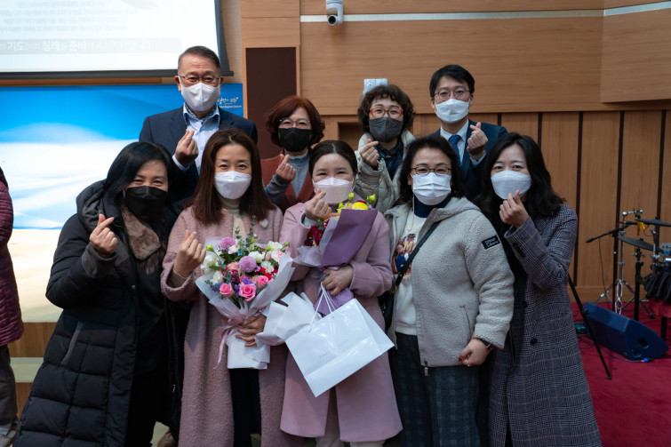 YTo1Mzp7czo4OiJGaWxlTmFtZSI7czo0MDoiZTQ0MTc4ZjUtMjcyYy00NDA1LWJhYWQtOTZkMjA5MmU2NDA3LmpwZyI7czoxMjoiRmlsZURhdGVUaW1lIjtpOjE2Mzg4NTA0NzI7czo4OiJGaWxlU2l6ZSI7aToxNDM3ODUzO3M6ODoiRmlsZVR5cGUiO2k6MjtzOjg6Ik1pbWVUeXBlIjtzOjEwOiJpbWFnZS9qcGVnIjtzOjEzOiJTZWN0aW9uc0ZvdW5kIjtzOjMwOiJBTllfVEFHLCBJRkQwLCBUSFVNQk5BSUwsIEVYSUYiO3M6ODoiQ09NUFVURUQiO2E6OTp7czo0OiJodG1sIjtzOjI2OiJ3aWR0aD0iMjEwMCIgaGVpZ2h0PSIxNDAwIiI7czo2OiJIZWlnaHQiO2k6MTQwMDtzOjU6IldpZHRoIjtpOjIxMDA7czo3OiJJc0NvbG9yIjtpOjE7czoxNzoiQnl0ZU9yZGVyTW90b3JvbGEiO2k6MDtzOjg6IkNDRFdpZHRoIjtzOjQ6IjEybW0iO3M6MTU6IkFwZXJ0dXJlRk51bWJlciI7czo1OiJmLzUuNiI7czoxODoiVGh1bWJuYWlsLkZpbGVUeXBlIjtpOjI7czoxODoiVGh1bWJuYWlsLk1pbWVUeXBlIjtzOjEwOiJpbWFnZS9qcGVnIjt9czo0OiJNYWtlIjtzOjQ6IlNPTlkiO3M6NToiTW9kZWwiO3M6ODoiSUxDRS03TTMiO3M6MTE6IlhSZXNvbHV0aW9uIjtzOjU6IjI0MC8xIjtzOjExOiJZUmVzb2x1dGlvbiI7czo1OiIyNDAvMSI7czoxNDoiUmVzb2x1dGlvblVuaXQiO2k6MjtzOjg6IlNvZnR3YXJlIjtzOjUwOiJBZG9iZSBQaG90b3Nob3AgTGlnaHRyb29tIENsYXNzaWMgMTEuMC4xIChXaW5kb3dzKSI7czo4OiJEYXRlVGltZSI7czoxOToiMjAyMToxMjowNyAxMDo1MjowNiI7czoxNjoiWUNiQ3JQb3NpdGlvbmluZyI7aToyO3M6MTk6IlJlZmVyZW5jZUJsYWNrV2hpdGUiO2E6Njp7aTowO3M6MzoiMC8xIjtpOjE7czo1OiIyNTUvMSI7aToyO3M6NToiMTI4LzEiO2k6MztzOjU6IjI1NS8xIjtpOjQ7czo1OiIxMjgvMSI7aTo1O3M6NToiMjU1LzEiO31zOjE2OiJFeGlmX0lGRF9Qb2ludGVyIjtpOjI4NjtzOjk6IlRIVU1CTkFJTCI7YTo2OntzOjExOiJDb21wcmVzc2lvbiI7aTo2O3M6MTE6IlhSZXNvbHV0aW9uIjtzOjU6IjI0MC8xIjtzOjExOiJZUmVzb2x1dGlvbiI7czo1OiIyNDAvMSI7czoxNDoiUmVzb2x1dGlvblVuaXQiO2k6MjtzOjIxOiJKUEVHSW50ZXJjaGFuZ2VGb3JtYXQiO2k6OTM0O3M6Mjc6IkpQRUdJbnRlcmNoYW5nZUZvcm1hdExlbmd0aCI7aToxODA2Nzt9czoxMjoiRXhwb3N1cmVUaW1lIjtzOjQ6IjEvNjAiO3M6NzoiRk51bWJlciI7czo1OiI1Ni8xMCI7czoxNToiRXhwb3N1cmVQcm9ncmFtIjtpOjE7czoxNToiSVNPU3BlZWRSYXRpbmdzIjtpOjMyMDtzOjExOiJFeGlmVmVyc2lvbiI7czo0OiIwMjIxIjtzOjE2OiJEYXRlVGltZU9yaWdpbmFsIjtzOjE5OiIyMDIxOjEyOjA0IDE1OjA1OjQwIjtzOjE3OiJEYXRlVGltZURpZ2l0aXplZCI7czoxOToiMjAyMToxMjowNCAxNTowNTo0MCI7czoyMzoiQ29tcG9uZW50c0NvbmZpZ3VyYXRpb24iO3M6NDoiAQIDACI7czoxNzoiU2h1dHRlclNwZWVkVmFsdWUiO3M6MTU6IjU5MDY4OTEvMTAwMDAwMCI7czoxMzoiQXBlcnR1cmVWYWx1ZSI7czoxNToiNDk3MDg1NC8xMDAwMDAwIjtzOjE1OiJCcmlnaHRuZXNzVmFsdWUiO3M6OToiNzMzNC8yNTYwIjtzOjE3OiJFeHBvc3VyZUJpYXNWYWx1ZSI7czo0OiIwLzEwIjtzOjE2OiJNYXhBcGVydHVyZVZhbHVlIjtzOjg6IjEwMjQvMjU2IjtzOjEyOiJNZXRlcmluZ01vZGUiO2k6NTtzOjExOiJMaWdodFNvdXJjZSI7aTowO3M6NToiRmxhc2giO2k6MTY7czoxMToiRm9jYWxMZW5ndGgiO3M6NjoiMjYwLzEwIjtzOjE1OiJGbGFzaFBpeFZlcnNpb24iO3M6NDoiMDEwMCI7czoxMDoiQ29sb3JTcGFjZSI7aToxO3M6MTQ6IkV4aWZJbWFnZVdpZHRoIjtpOjIxMDA7czoxNToiRXhpZkltYWdlTGVuZ3RoIjtpOjE0MDA7czoyMToiRm9jYWxQbGFuZVhSZXNvbHV0aW9uIjtzOjE0OiI1NDk2NTYzMi8zMjc2OCI7czoyMToiRm9jYWxQbGFuZVlSZXNvbHV0aW9uIjtzOjE0OiI1NDk2NTYzMi8zMjc2OCI7czoyNDoiRm9jYWxQbGFuZVJlc29sdXRpb25Vbml0IjtpOjM7czoxMDoiRmlsZVNvdXJjZSI7czoxOiIDIjtzOjk6IlNjZW5lVHlwZSI7czoxOiIBIjtzOjE0OiJDdXN0b21SZW5kZXJlZCI7aTowO3M6MTI6IkV4cG9zdXJlTW9kZSI7aToxO3M6MTI6IldoaXRlQmFsYW5jZSI7aTowO3M6MTY6IkRpZ2l0YWxab29tUmF0aW8iO3M6NToiMTYvMTYiO3M6MjE6IkZvY2FsTGVuZ3RoSW4zNW1tRmlsbSI7aToyNjtzOjE2OiJTY2VuZUNhcHR1cmVUeXBlIjtpOjA7czo4OiJDb250cmFzdCI7aTowO3M6MTA6IlNhdHVyYXRpb24iO2k6MDtzOjk6IlNoYXJwbmVzcyI7aTowO30=