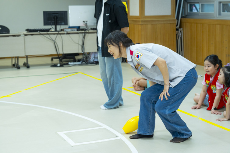 YTo1ODp7czo4OiJGaWxlTmFtZSI7czo0MDoiZTVkYmQ2OWItNjQ5MC00MTlhLTk3ZDUtMGUxYTExZmE1NjM0LmpwZyI7czoxMjoiRmlsZURhdGVUaW1lIjtpOjE3NTc4MjAxNzU7czo4OiJGaWxlU2l6ZSI7aToxMjEwMDkyO3M6ODoiRmlsZVR5cGUiO2k6MjtzOjg6Ik1pbWVUeXBlIjtzOjEwOiJpbWFnZS9qcGVnIjtzOjEzOiJTZWN0aW9uc0ZvdW5kIjtzOjMwOiJBTllfVEFHLCBJRkQwLCBUSFVNQk5BSUwsIEVYSUYiO3M6ODoiQ09NUFVURUQiO2E6OTp7czo0OiJodG1sIjtzOjI2OiJ3aWR0aD0iMTc1MiIgaGVpZ2h0PSIxMTY4IiI7czo2OiJIZWlnaHQiO2k6MTE2ODtzOjU6IldpZHRoIjtpOjE3NTI7czo3OiJJc0NvbG9yIjtpOjE7czoxNzoiQnl0ZU9yZGVyTW90b3JvbGEiO2k6MDtzOjE1OiJBcGVydHVyZUZOdW1iZXIiO3M6NToiZi80LjAiO3M6OToiQ29weXJpZ2h0IjtzOjQ6IllBQkMiO3M6MTg6IlRodW1ibmFpbC5GaWxlVHlwZSI7aToyO3M6MTg6IlRodW1ibmFpbC5NaW1lVHlwZSI7czoxMDoiaW1hZ2UvanBlZyI7fXM6NDoiTWFrZSI7czo0OiJTT05ZIjtzOjU6Ik1vZGVsIjtzOjg6IklMQ0UtN000IjtzOjExOiJYUmVzb2x1dGlvbiI7czo1OiIyNDAvMSI7czoxMToiWVJlc29sdXRpb24iO3M6NToiMjQwLzEiO3M6MTQ6IlJlc29sdXRpb25Vbml0IjtpOjI7czo4OiJTb2Z0d2FyZSI7czo1MjoiQWRvYmUgUGhvdG9zaG9wIExpZ2h0cm9vbSBDbGFzc2ljIDE0LjUuMSAoTWFjaW50b3NoKSI7czo4OiJEYXRlVGltZSI7czoxOToiMjAyNTowOToxNCAxMjoyMDo1NiI7czo2OiJBcnRpc3QiO3M6NzoiWUFCQ19TRyI7czo5OiJDb3B5cmlnaHQiO3M6NDoiWUFCQyI7czoxNjoiRXhpZl9JRkRfUG9pbnRlciI7aToyNTQ7czo5OiJUSFVNQk5BSUwiO2E6Njp7czoxMToiQ29tcHJlc3Npb24iO2k6NjtzOjExOiJYUmVzb2x1dGlvbiI7czo0OiI3Mi8xIjtzOjExOiJZUmVzb2x1dGlvbiI7czo0OiI3Mi8xIjtzOjE0OiJSZXNvbHV0aW9uVW5pdCI7aToyO3M6MjE6IkpQRUdJbnRlcmNoYW5nZUZvcm1hdCI7aToxMDQwO3M6Mjc6IkpQRUdJbnRlcmNoYW5nZUZvcm1hdExlbmd0aCI7aToxNDM5Nzt9czoxMjoiRXhwb3N1cmVUaW1lIjtzOjU6IjEvMjUwIjtzOjc6IkZOdW1iZXIiO3M6MzoiNC8xIjtzOjE1OiJFeHBvc3VyZVByb2dyYW0iO2k6MTtzOjE1OiJJU09TcGVlZFJhdGluZ3MiO2k6ODAwO3M6MTk6IlVuZGVmaW5lZFRhZzoweDg4MzAiO2k6MjtzOjE5OiJVbmRlZmluZWRUYWc6MHg4ODMyIjtpOjgwMDtzOjExOiJFeGlmVmVyc2lvbiI7czo0OiIwMjMyIjtzOjE2OiJEYXRlVGltZU9yaWdpbmFsIjtzOjE5OiIyMDI1OjA5OjEzIDEwOjI5OjIzIjtzOjE3OiJEYXRlVGltZURpZ2l0aXplZCI7czoxOToiMjAyNTowOToxMyAxMDoyOToyMyI7czoxOToiVW5kZWZpbmVkVGFnOjB4OTAxMCI7czo2OiIrMDk6MDAiO3M6MTk6IlVuZGVmaW5lZFRhZzoweDkwMTEiO3M6NjoiKzA5OjAwIjtzOjE5OiJVbmRlZmluZWRUYWc6MHg5MDEyIjtzOjY6IiswOTowMCI7czoxNzoiU2h1dHRlclNwZWVkVmFsdWUiO3M6MTU6Ijc5NjU3ODQvMTAwMDAwMCI7czoxMzoiQXBlcnR1cmVWYWx1ZSI7czozOiI0LzEiO3M6MTU6IkJyaWdodG5lc3NWYWx1ZSI7czo5OiI4ODc0LzI1NjAiO3M6MTc6IkV4cG9zdXJlQmlhc1ZhbHVlIjtzOjQ6IjAvMTAiO3M6MTY6Ik1heEFwZXJ0dXJlVmFsdWUiO3M6NzoiNzYwLzI1NiI7czoxMjoiTWV0ZXJpbmdNb2RlIjtpOjU7czoxMToiTGlnaHRTb3VyY2UiO2k6MDtzOjU6IkZsYXNoIjtpOjEzO3M6MTE6IkZvY2FsTGVuZ3RoIjtzOjY6IjcwMC8xMCI7czoxODoiU3ViU2VjVGltZU9yaWdpbmFsIjtzOjM6IjE1MyI7czoxOToiU3ViU2VjVGltZURpZ2l0aXplZCI7czozOiIxNTMiO3M6MTA6IkNvbG9yU3BhY2UiO2k6NjU1MzU7czoyMToiRm9jYWxQbGFuZVhSZXNvbHV0aW9uIjtzOjE0OiI2NDQ0OTMzOS8zMjc2OCI7czoyMToiRm9jYWxQbGFuZVlSZXNvbHV0aW9uIjtzOjE0OiI2NDQ0OTMzOS8zMjc2OCI7czoyNDoiRm9jYWxQbGFuZVJlc29sdXRpb25Vbml0IjtpOjM7czoxMDoiRmlsZVNvdXJjZSI7czoxOiIDIjtzOjk6IlNjZW5lVHlwZSI7czoxOiIBIjtzOjE0OiJDdXN0b21SZW5kZXJlZCI7aTowO3M6MTI6IkV4cG9zdXJlTW9kZSI7aToxO3M6MTI6IldoaXRlQmFsYW5jZSI7aToxO3M6MTY6IkRpZ2l0YWxab29tUmF0aW8iO3M6NToiMTYvMTYiO3M6MjE6IkZvY2FsTGVuZ3RoSW4zNW1tRmlsbSI7aTo3MDtzOjE2OiJTY2VuZUNhcHR1cmVUeXBlIjtpOjA7czo4OiJDb250cmFzdCI7aTowO3M6MTA6IlNhdHVyYXRpb24iO2k6MDtzOjk6IlNoYXJwbmVzcyI7aTowO3M6MTk6IlVuZGVmaW5lZFRhZzoweEE0MzIiO2E6NDp7aTowO3M6NjoiMjQwLzEwIjtpOjE7czo2OiI3MDAvMTAiO2k6MjtzOjU6IjI4LzEwIjtpOjM7czo1OiIyOC8xMCI7fXM6MTk6IlVuZGVmaW5lZFRhZzoweEE0MzQiO3M6MjE6IkZFIDI0LTcwbW0gRjIuOCBHTSBJSSI7fQ==