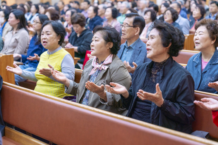 YTo1NDp7czo4OiJGaWxlTmFtZSI7czo0MDoiZTcyYTFkNjUtM2I4OS00YTBhLThkOWQtMzUzNGY5ZjA4YWU1LmpwZyI7czoxMjoiRmlsZURhdGVUaW1lIjtpOjE3NjIyNDU5Mzg7czo4OiJGaWxlU2l6ZSI7aToxOTU3Njc4O3M6ODoiRmlsZVR5cGUiO2k6MjtzOjg6Ik1pbWVUeXBlIjtzOjEwOiJpbWFnZS9qcGVnIjtzOjEzOiJTZWN0aW9uc0ZvdW5kIjtzOjMwOiJBTllfVEFHLCBJRkQwLCBUSFVNQk5BSUwsIEVYSUYiO3M6ODoiQ09NUFVURUQiO2E6ODp7czo0OiJodG1sIjtzOjI2OiJ3aWR0aD0iMTkxMyIgaGVpZ2h0PSIxMjc1IiI7czo2OiJIZWlnaHQiO2k6MTI3NTtzOjU6IldpZHRoIjtpOjE5MTM7czo3OiJJc0NvbG9yIjtpOjE7czoxNzoiQnl0ZU9yZGVyTW90b3JvbGEiO2k6MDtzOjE1OiJBcGVydHVyZUZOdW1iZXIiO3M6NToiZi8yLjgiO3M6MTg6IlRodW1ibmFpbC5GaWxlVHlwZSI7aToyO3M6MTg6IlRodW1ibmFpbC5NaW1lVHlwZSI7czoxMDoiaW1hZ2UvanBlZyI7fXM6NDoiTWFrZSI7czo0OiJTT05ZIjtzOjU6Ik1vZGVsIjtzOjk6IklMQ0UtN1JNMyI7czoxMToiWFJlc29sdXRpb24iO3M6NToiMjQwLzEiO3M6MTE6IllSZXNvbHV0aW9uIjtzOjU6IjI0MC8xIjtzOjE0OiJSZXNvbHV0aW9uVW5pdCI7aToyO3M6ODoiU29mdHdhcmUiO3M6NTA6IkFkb2JlIFBob3Rvc2hvcCBMaWdodHJvb20gQ2xhc3NpYyAxNS4wIChNYWNpbnRvc2gpIjtzOjg6IkRhdGVUaW1lIjtzOjE5OiIyMDI1OjExOjA0IDE3OjQzOjUyIjtzOjE2OiJFeGlmX0lGRF9Qb2ludGVyIjtpOjIxNDtzOjk6IlRIVU1CTkFJTCI7YTo2OntzOjExOiJDb21wcmVzc2lvbiI7aTo2O3M6MTE6IlhSZXNvbHV0aW9uIjtzOjQ6IjcyLzEiO3M6MTE6IllSZXNvbHV0aW9uIjtzOjQ6IjcyLzEiO3M6MTQ6IlJlc29sdXRpb25Vbml0IjtpOjI7czoyMToiSlBFR0ludGVyY2hhbmdlRm9ybWF0IjtpOjk3NjtzOjI3OiJKUEVHSW50ZXJjaGFuZ2VGb3JtYXRMZW5ndGgiO2k6MjExNTM7fXM6MTI6IkV4cG9zdXJlVGltZSI7czo1OiIxLzIwMCI7czo3OiJGTnVtYmVyIjtzOjU6IjI4LzEwIjtzOjE1OiJFeHBvc3VyZVByb2dyYW0iO2k6MTtzOjE1OiJJU09TcGVlZFJhdGluZ3MiO2k6NjQwO3M6MTk6IlVuZGVmaW5lZFRhZzoweDg4MzAiO2k6MjtzOjE5OiJVbmRlZmluZWRUYWc6MHg4ODMyIjtpOjY0MDtzOjExOiJFeGlmVmVyc2lvbiI7czo0OiIwMjMxIjtzOjE2OiJEYXRlVGltZU9yaWdpbmFsIjtzOjE5OiIyMDI1OjEwOjI2IDExOjMxOjEyIjtzOjE3OiJEYXRlVGltZURpZ2l0aXplZCI7czoxOToiMjAyNToxMDoyNiAxMTozMToxMiI7czoxOToiVW5kZWZpbmVkVGFnOjB4OTAxMCI7czo2OiIrMDk6MDAiO3M6MTk6IlVuZGVmaW5lZFRhZzoweDkwMTEiO3M6NjoiKzA5OjAwIjtzOjE5OiJVbmRlZmluZWRUYWc6MHg5MDEyIjtzOjY6IiswOTowMCI7czoxNzoiU2h1dHRlclNwZWVkVmFsdWUiO3M6MTU6Ijc2NDM4NTYvMTAwMDAwMCI7czoxMzoiQXBlcnR1cmVWYWx1ZSI7czoxNToiMjk3MDg1NC8xMDAwMDAwIjtzOjE1OiJCcmlnaHRuZXNzVmFsdWUiO3M6OToiMjY3NC8yNTYwIjtzOjE3OiJFeHBvc3VyZUJpYXNWYWx1ZSI7czo0OiIwLzEwIjtzOjE2OiJNYXhBcGVydHVyZVZhbHVlIjtzOjc6Ijc2MC8yNTYiO3M6MTI6Ik1ldGVyaW5nTW9kZSI7aTo1O3M6MTE6IkxpZ2h0U291cmNlIjtpOjA7czo1OiJGbGFzaCI7aToxNjtzOjExOiJGb2NhbExlbmd0aCI7czo2OiI3MDAvMTAiO3M6MTA6IkNvbG9yU3BhY2UiO2k6NjU1MzU7czoyMToiRm9jYWxQbGFuZVhSZXNvbHV0aW9uIjtzOjE0OiI3MDkyNDEzNC8zMjc2OCI7czoyMToiRm9jYWxQbGFuZVlSZXNvbHV0aW9uIjtzOjE0OiI3MDkyNDEzNC8zMjc2OCI7czoyNDoiRm9jYWxQbGFuZVJlc29sdXRpb25Vbml0IjtpOjM7czoxMDoiRmlsZVNvdXJjZSI7czoxOiIDIjtzOjk6IlNjZW5lVHlwZSI7czoxOiIBIjtzOjE0OiJDdXN0b21SZW5kZXJlZCI7aTowO3M6MTI6IkV4cG9zdXJlTW9kZSI7aToxO3M6MTI6IldoaXRlQmFsYW5jZSI7aTowO3M6MTY6IkRpZ2l0YWxab29tUmF0aW8iO3M6NToiMTYvMTYiO3M6MjE6IkZvY2FsTGVuZ3RoSW4zNW1tRmlsbSI7aTo3MDtzOjE2OiJTY2VuZUNhcHR1cmVUeXBlIjtpOjA7czo4OiJDb250cmFzdCI7aTowO3M6MTA6IlNhdHVyYXRpb24iO2k6MDtzOjk6IlNoYXJwbmVzcyI7aTowO3M6MTk6IlVuZGVmaW5lZFRhZzoweEE0MzIiO2E6NDp7aTowO3M6NjoiMjQwLzEwIjtpOjE7czo2OiI3MDAvMTAiO2k6MjtzOjU6IjI4LzEwIjtpOjM7czo1OiIyOC8xMCI7fXM6MTk6IlVuZGVmaW5lZFRhZzoweEE0MzQiO3M6MjE6IkZFIDI0LTcwbW0gRjIuOCBHTSBJSSI7fQ==