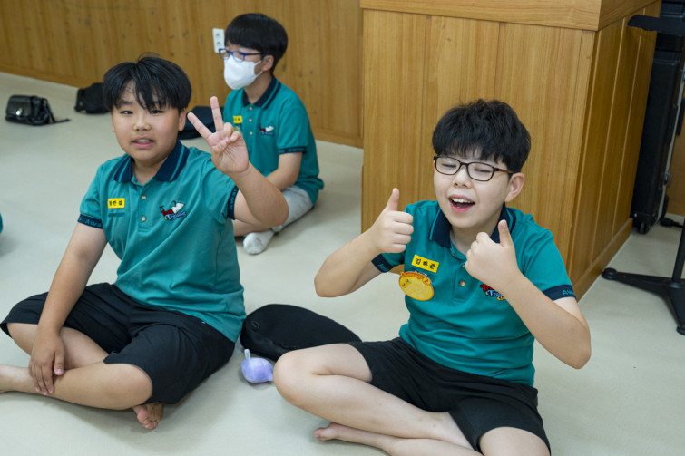 YTo1ODp7czo4OiJGaWxlTmFtZSI7czo0MDoiZTg0MTlmN2YtMjkyYi00OGMzLWIzMmUtMjVmYTczNDk1MWVjLmpwZyI7czoxMjoiRmlsZURhdGVUaW1lIjtpOjE3NTc4MjAxODA7czo4OiJGaWxlU2l6ZSI7aTo2Njg1MDc7czo4OiJGaWxlVHlwZSI7aToyO3M6ODoiTWltZVR5cGUiO3M6MTA6ImltYWdlL2pwZWciO3M6MTM6IlNlY3Rpb25zRm91bmQiO3M6MzA6IkFOWV9UQUcsIElGRDAsIFRIVU1CTkFJTCwgRVhJRiI7czo4OiJDT01QVVRFRCI7YTo5OntzOjQ6Imh0bWwiO3M6MjU6IndpZHRoPSIxMTUyIiBoZWlnaHQ9Ijc2OCIiO3M6NjoiSGVpZ2h0IjtpOjc2ODtzOjU6IldpZHRoIjtpOjExNTI7czo3OiJJc0NvbG9yIjtpOjE7czoxNzoiQnl0ZU9yZGVyTW90b3JvbGEiO2k6MDtzOjE1OiJBcGVydHVyZUZOdW1iZXIiO3M6NToiZi8yLjgiO3M6OToiQ29weXJpZ2h0IjtzOjQ6IllBQkMiO3M6MTg6IlRodW1ibmFpbC5GaWxlVHlwZSI7aToyO3M6MTg6IlRodW1ibmFpbC5NaW1lVHlwZSI7czoxMDoiaW1hZ2UvanBlZyI7fXM6NDoiTWFrZSI7czo0OiJTT05ZIjtzOjU6Ik1vZGVsIjtzOjg6IklMQ0UtN000IjtzOjExOiJYUmVzb2x1dGlvbiI7czo1OiIyNDAvMSI7czoxMToiWVJlc29sdXRpb24iO3M6NToiMjQwLzEiO3M6MTQ6IlJlc29sdXRpb25Vbml0IjtpOjI7czo4OiJTb2Z0d2FyZSI7czo1MjoiQWRvYmUgUGhvdG9zaG9wIExpZ2h0cm9vbSBDbGFzc2ljIDE0LjUuMSAoTWFjaW50b3NoKSI7czo4OiJEYXRlVGltZSI7czoxOToiMjAyNTowOToxNCAxMjoyMToxMCI7czo2OiJBcnRpc3QiO3M6NzoiWUFCQ19TRyI7czo5OiJDb3B5cmlnaHQiO3M6NDoiWUFCQyI7czoxNjoiRXhpZl9JRkRfUG9pbnRlciI7aToyNTQ7czo5OiJUSFVNQk5BSUwiO2E6Njp7czoxMToiQ29tcHJlc3Npb24iO2k6NjtzOjExOiJYUmVzb2x1dGlvbiI7czo0OiI3Mi8xIjtzOjExOiJZUmVzb2x1dGlvbiI7czo0OiI3Mi8xIjtzOjE0OiJSZXNvbHV0aW9uVW5pdCI7aToyO3M6MjE6IkpQRUdJbnRlcmNoYW5nZUZvcm1hdCI7aToxMDQwO3M6Mjc6IkpQRUdJbnRlcmNoYW5nZUZvcm1hdExlbmd0aCI7aToxNjMzNTt9czoxMjoiRXhwb3N1cmVUaW1lIjtzOjU6IjEvMzIwIjtzOjc6IkZOdW1iZXIiO3M6NToiMjgvMTAiO3M6MTU6IkV4cG9zdXJlUHJvZ3JhbSI7aToxO3M6MTU6IklTT1NwZWVkUmF0aW5ncyI7aTo1MDA7czoxOToiVW5kZWZpbmVkVGFnOjB4ODgzMCI7aToyO3M6MTk6IlVuZGVmaW5lZFRhZzoweDg4MzIiO2k6NTAwO3M6MTE6IkV4aWZWZXJzaW9uIjtzOjQ6IjAyMzIiO3M6MTY6IkRhdGVUaW1lT3JpZ2luYWwiO3M6MTk6IjIwMjU6MDk6MTMgMTA6NTU6MDAiO3M6MTc6IkRhdGVUaW1lRGlnaXRpemVkIjtzOjE5OiIyMDI1OjA5OjEzIDEwOjU1OjAwIjtzOjE5OiJVbmRlZmluZWRUYWc6MHg5MDEwIjtzOjY6IiswOTowMCI7czoxOToiVW5kZWZpbmVkVGFnOjB4OTAxMSI7czo2OiIrMDk6MDAiO3M6MTk6IlVuZGVmaW5lZFRhZzoweDkwMTIiO3M6NjoiKzA5OjAwIjtzOjE3OiJTaHV0dGVyU3BlZWRWYWx1ZSI7czoxNToiODMyMTkyOC8xMDAwMDAwIjtzOjEzOiJBcGVydHVyZVZhbHVlIjtzOjE1OiIyOTcwODU0LzEwMDAwMDAiO3M6MTU6IkJyaWdodG5lc3NWYWx1ZSI7czo5OiI2NzA0LzI1NjAiO3M6MTc6IkV4cG9zdXJlQmlhc1ZhbHVlIjtzOjQ6IjAvMTAiO3M6MTY6Ik1heEFwZXJ0dXJlVmFsdWUiO3M6NzoiNzYwLzI1NiI7czoxMjoiTWV0ZXJpbmdNb2RlIjtpOjU7czoxMToiTGlnaHRTb3VyY2UiO2k6MDtzOjU6IkZsYXNoIjtpOjEzO3M6MTE6IkZvY2FsTGVuZ3RoIjtzOjY6IjI0MC8xMCI7czoxODoiU3ViU2VjVGltZU9yaWdpbmFsIjtzOjM6IjIzNiI7czoxOToiU3ViU2VjVGltZURpZ2l0aXplZCI7czozOiIyMzYiO3M6MTA6IkNvbG9yU3BhY2UiO2k6NjU1MzU7czoyMToiRm9jYWxQbGFuZVhSZXNvbHV0aW9uIjtzOjE0OiI2NDQ0OTMzOS8zMjc2OCI7czoyMToiRm9jYWxQbGFuZVlSZXNvbHV0aW9uIjtzOjE0OiI2NDQ0OTMzOS8zMjc2OCI7czoyNDoiRm9jYWxQbGFuZVJlc29sdXRpb25Vbml0IjtpOjM7czoxMDoiRmlsZVNvdXJjZSI7czoxOiIDIjtzOjk6IlNjZW5lVHlwZSI7czoxOiIBIjtzOjE0OiJDdXN0b21SZW5kZXJlZCI7aTowO3M6MTI6IkV4cG9zdXJlTW9kZSI7aToxO3M6MTI6IldoaXRlQmFsYW5jZSI7aToxO3M6MTY6IkRpZ2l0YWxab29tUmF0aW8iO3M6NToiMTYvMTYiO3M6MjE6IkZvY2FsTGVuZ3RoSW4zNW1tRmlsbSI7aTozNjtzOjE2OiJTY2VuZUNhcHR1cmVUeXBlIjtpOjA7czo4OiJDb250cmFzdCI7aTowO3M6MTA6IlNhdHVyYXRpb24iO2k6MDtzOjk6IlNoYXJwbmVzcyI7aTowO3M6MTk6IlVuZGVmaW5lZFRhZzoweEE0MzIiO2E6NDp7aTowO3M6NjoiMjQwLzEwIjtpOjE7czo2OiI3MDAvMTAiO2k6MjtzOjU6IjI4LzEwIjtpOjM7czo1OiIyOC8xMCI7fXM6MTk6IlVuZGVmaW5lZFRhZzoweEE0MzQiO3M6MjE6IkZFIDI0LTcwbW0gRjIuOCBHTSBJSSI7fQ==