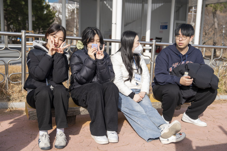 YTo1ODp7czo4OiJGaWxlTmFtZSI7czo0MDoiZWE1NTdkNTMtYTE3Ni00YjU5LTk4OWMtZGJjNTgyZTdjMWY0LmpwZyI7czoxMjoiRmlsZURhdGVUaW1lIjtpOjE3Njg0NTg3ODQ7czo4OiJGaWxlU2l6ZSI7aToxNTkwNDM5O3M6ODoiRmlsZVR5cGUiO2k6MjtzOjg6Ik1pbWVUeXBlIjtzOjEwOiJpbWFnZS9qcGVnIjtzOjEzOiJTZWN0aW9uc0ZvdW5kIjtzOjMwOiJBTllfVEFHLCBJRkQwLCBUSFVNQk5BSUwsIEVYSUYiO3M6ODoiQ09NUFVURUQiO2E6OTp7czo0OiJodG1sIjtzOjI2OiJ3aWR0aD0iMTc1MiIgaGVpZ2h0PSIxMTY4IiI7czo2OiJIZWlnaHQiO2k6MTE2ODtzOjU6IldpZHRoIjtpOjE3NTI7czo3OiJJc0NvbG9yIjtpOjE7czoxNzoiQnl0ZU9yZGVyTW90b3JvbGEiO2k6MDtzOjE1OiJBcGVydHVyZUZOdW1iZXIiO3M6NToiZi8zLjIiO3M6OToiQ29weXJpZ2h0IjtzOjQ6IllBQkMiO3M6MTg6IlRodW1ibmFpbC5GaWxlVHlwZSI7aToyO3M6MTg6IlRodW1ibmFpbC5NaW1lVHlwZSI7czoxMDoiaW1hZ2UvanBlZyI7fXM6NDoiTWFrZSI7czo0OiJTT05ZIjtzOjU6Ik1vZGVsIjtzOjg6IklMQ0UtN000IjtzOjExOiJYUmVzb2x1dGlvbiI7czo1OiIyNDAvMSI7czoxMToiWVJlc29sdXRpb24iO3M6NToiMjQwLzEiO3M6MTQ6IlJlc29sdXRpb25Vbml0IjtpOjI7czo4OiJTb2Z0d2FyZSI7czo1MDoiQWRvYmUgUGhvdG9zaG9wIExpZ2h0cm9vbSBDbGFzc2ljIDE1LjEgKE1hY2ludG9zaCkiO3M6ODoiRGF0ZVRpbWUiO3M6MTk6IjIwMjY6MDE6MTUgMTU6MjE6MDciO3M6NjoiQXJ0aXN0IjtzOjc6IllBQkNfU0ciO3M6OToiQ29weXJpZ2h0IjtzOjQ6IllBQkMiO3M6MTY6IkV4aWZfSUZEX1BvaW50ZXIiO2k6MjUyO3M6OToiVEhVTUJOQUlMIjthOjY6e3M6MTE6IkNvbXByZXNzaW9uIjtpOjY7czoxMToiWFJlc29sdXRpb24iO3M6NDoiNzIvMSI7czoxMToiWVJlc29sdXRpb24iO3M6NDoiNzIvMSI7czoxNDoiUmVzb2x1dGlvblVuaXQiO2k6MjtzOjIxOiJKUEVHSW50ZXJjaGFuZ2VGb3JtYXQiO2k6MTAzODtzOjI3OiJKUEVHSW50ZXJjaGFuZ2VGb3JtYXRMZW5ndGgiO2k6MTcyNzE7fXM6MTI6IkV4cG9zdXJlVGltZSI7czo2OiIxLzIwMDAiO3M6NzoiRk51bWJlciI7czo1OiIzMi8xMCI7czoxNToiRXhwb3N1cmVQcm9ncmFtIjtpOjE7czoxNToiSVNPU3BlZWRSYXRpbmdzIjtpOjIwMDtzOjE5OiJVbmRlZmluZWRUYWc6MHg4ODMwIjtpOjI7czoxOToiVW5kZWZpbmVkVGFnOjB4ODgzMiI7aToyMDA7czoxMToiRXhpZlZlcnNpb24iO3M6NDoiMDIzMiI7czoxNjoiRGF0ZVRpbWVPcmlnaW5hbCI7czoxOToiMjAyNjowMToxMCAxMzo0MDo1NyI7czoxNzoiRGF0ZVRpbWVEaWdpdGl6ZWQiO3M6MTk6IjIwMjY6MDE6MTAgMTM6NDA6NTciO3M6MTk6IlVuZGVmaW5lZFRhZzoweDkwMTAiO3M6NjoiKzA5OjAwIjtzOjE5OiJVbmRlZmluZWRUYWc6MHg5MDExIjtzOjY6IiswOTowMCI7czoxOToiVW5kZWZpbmVkVGFnOjB4OTAxMiI7czo2OiIrMDk6MDAiO3M6MTc6IlNodXR0ZXJTcGVlZFZhbHVlIjtzOjE2OiIxMDk2NTc4NC8xMDAwMDAwIjtzOjEzOiJBcGVydHVyZVZhbHVlIjtzOjE1OiIzMzU2MTQ0LzEwMDAwMDAiO3M6MTU6IkJyaWdodG5lc3NWYWx1ZSI7czoxMDoiMjMyMjQvMjU2MCI7czoxNzoiRXhwb3N1cmVCaWFzVmFsdWUiO3M6NDoiMC8xMCI7czoxNjoiTWF4QXBlcnR1cmVWYWx1ZSI7czo3OiI3NjAvMjU2IjtzOjEyOiJNZXRlcmluZ01vZGUiO2k6NTtzOjExOiJMaWdodFNvdXJjZSI7aTowO3M6NToiRmxhc2giO2k6MTY7czoxMToiRm9jYWxMZW5ndGgiO3M6NjoiMzgwLzEwIjtzOjE4OiJTdWJTZWNUaW1lT3JpZ2luYWwiO3M6MzoiNjM3IjtzOjE5OiJTdWJTZWNUaW1lRGlnaXRpemVkIjtzOjM6IjYzNyI7czoxMDoiQ29sb3JTcGFjZSI7aTo2NTUzNTtzOjIxOiJGb2NhbFBsYW5lWFJlc29sdXRpb24iO3M6MTQ6IjY0NDQ5MzM5LzMyNzY4IjtzOjIxOiJGb2NhbFBsYW5lWVJlc29sdXRpb24iO3M6MTQ6IjY0NDQ5MzM5LzMyNzY4IjtzOjI0OiJGb2NhbFBsYW5lUmVzb2x1dGlvblVuaXQiO2k6MztzOjEwOiJGaWxlU291cmNlIjtzOjE6IgMiO3M6OToiU2NlbmVUeXBlIjtzOjE6IgEiO3M6MTQ6IkN1c3RvbVJlbmRlcmVkIjtpOjA7czoxMjoiRXhwb3N1cmVNb2RlIjtpOjE7czoxMjoiV2hpdGVCYWxhbmNlIjtpOjA7czoxNjoiRGlnaXRhbFpvb21SYXRpbyI7czo1OiIxNi8xNiI7czoyMToiRm9jYWxMZW5ndGhJbjM1bW1GaWxtIjtpOjM4O3M6MTY6IlNjZW5lQ2FwdHVyZVR5cGUiO2k6MDtzOjg6IkNvbnRyYXN0IjtpOjE7czoxMDoiU2F0dXJhdGlvbiI7aToxO3M6OToiU2hhcnBuZXNzIjtpOjA7czoxOToiVW5kZWZpbmVkVGFnOjB4QTQzMiI7YTo0OntpOjA7czo2OiIyNDAvMTAiO2k6MTtzOjY6IjcwMC8xMCI7aToyO3M6NToiMjgvMTAiO2k6MztzOjU6IjI4LzEwIjt9czoxOToiVW5kZWZpbmVkVGFnOjB4QTQzNCI7czoyMToiRkUgMjQtNzBtbSBGMi44IEdNIElJIjt9