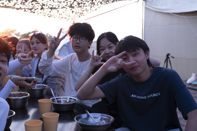 YTo1NDp7czo4OiJGaWxlTmFtZSI7czo0MDoiZWI5Nzg1NGMtNTAzZi00ZDJkLWJmNmUtOWI2YTcxOGNlMGM4LmpwZyI7czoxMjoiRmlsZURhdGVUaW1lIjtpOjE3NTUzMjg4NzQ7czo4OiJGaWxlU2l6ZSI7aTo4MjIxNjU7czo4OiJGaWxlVHlwZSI7aToyO3M6ODoiTWltZVR5cGUiO3M6MTA6ImltYWdlL2pwZWciO3M6MTM6IlNlY3Rpb25zRm91bmQiO3M6MzA6IkFOWV9UQUcsIElGRDAsIFRIVU1CTkFJTCwgRVhJRiI7czo4OiJDT01QVVRFRCI7YTo4OntzOjQ6Imh0bWwiO3M6MjY6IndpZHRoPSIxNTAwIiBoZWlnaHQ9IjEwMDAiIjtzOjY6IkhlaWdodCI7aToxMDAwO3M6NToiV2lkdGgiO2k6MTUwMDtzOjc6IklzQ29sb3IiO2k6MTtzOjE3OiJCeXRlT3JkZXJNb3Rvcm9sYSI7aTowO3M6MTU6IkFwZXJ0dXJlRk51bWJlciI7czo1OiJmLzQuMCI7czoxODoiVGh1bWJuYWlsLkZpbGVUeXBlIjtpOjI7czoxODoiVGh1bWJuYWlsLk1pbWVUeXBlIjtzOjEwOiJpbWFnZS9qcGVnIjt9czo0OiJNYWtlIjtzOjQ6IlNPTlkiO3M6NToiTW9kZWwiO3M6OToiSUxDRS02NTAwIjtzOjExOiJYUmVzb2x1dGlvbiI7czo1OiIyNDAvMSI7czoxMToiWVJlc29sdXRpb24iO3M6NToiMjQwLzEiO3M6MTQ6IlJlc29sdXRpb25Vbml0IjtpOjI7czo4OiJTb2Z0d2FyZSI7czo1MDoiQWRvYmUgUGhvdG9zaG9wIExpZ2h0cm9vbSBDbGFzc2ljIDE0LjQgKE1hY2ludG9zaCkiO3M6ODoiRGF0ZVRpbWUiO3M6MTk6IjIwMjU6MDg6MTMgMTU6MjM6NTQiO3M6MTY6IkV4aWZfSUZEX1BvaW50ZXIiO2k6MjE0O3M6OToiVEhVTUJOQUlMIjthOjY6e3M6MTE6IkNvbXByZXNzaW9uIjtpOjY7czoxMToiWFJlc29sdXRpb24iO3M6NDoiNzIvMSI7czoxMToiWVJlc29sdXRpb24iO3M6NDoiNzIvMSI7czoxNDoiUmVzb2x1dGlvblVuaXQiO2k6MjtzOjIxOiJKUEVHSW50ZXJjaGFuZ2VGb3JtYXQiO2k6OTc2O3M6Mjc6IkpQRUdJbnRlcmNoYW5nZUZvcm1hdExlbmd0aCI7aToxNDc5Mzt9czoxMjoiRXhwb3N1cmVUaW1lIjtzOjU6IjEvMTAwIjtzOjc6IkZOdW1iZXIiO3M6MzoiNC8xIjtzOjE1OiJFeHBvc3VyZVByb2dyYW0iO2k6MTtzOjE1OiJJU09TcGVlZFJhdGluZ3MiO2k6NTAwO3M6MTk6IlVuZGVmaW5lZFRhZzoweDg4MzAiO2k6MjtzOjE5OiJVbmRlZmluZWRUYWc6MHg4ODMyIjtpOjUwMDtzOjExOiJFeGlmVmVyc2lvbiI7czo0OiIwMjMxIjtzOjE2OiJEYXRlVGltZU9yaWdpbmFsIjtzOjE5OiIyMDI1OjA4OjA2IDIyOjIyOjMzIjtzOjE3OiJEYXRlVGltZURpZ2l0aXplZCI7czoxOToiMjAyNTowODowNiAyMjoyMjozMyI7czoxOToiVW5kZWZpbmVkVGFnOjB4OTAxMCI7czo2OiIrMDk6MDAiO3M6MTk6IlVuZGVmaW5lZFRhZzoweDkwMTEiO3M6NjoiKzEwOjAwIjtzOjE5OiJVbmRlZmluZWRUYWc6MHg5MDEyIjtzOjY6IisxMDowMCI7czoxNzoiU2h1dHRlclNwZWVkVmFsdWUiO3M6MTU6IjY2NDM4NTYvMTAwMDAwMCI7czoxMzoiQXBlcnR1cmVWYWx1ZSI7czozOiI0LzEiO3M6MTU6IkJyaWdodG5lc3NWYWx1ZSI7czo5OiI4ODE0LzI1NjAiO3M6MTc6IkV4cG9zdXJlQmlhc1ZhbHVlIjtzOjQ6IjAvMTAiO3M6MTY6Ik1heEFwZXJ0dXJlVmFsdWUiO3M6ODoiMTAyNC8yNTYiO3M6MTI6Ik1ldGVyaW5nTW9kZSI7aTo1O3M6MTE6IkxpZ2h0U291cmNlIjtpOjA7czo1OiJGbGFzaCI7aToxNjtzOjExOiJGb2NhbExlbmd0aCI7czo2OiIzMjAvMTAiO3M6MTA6IkNvbG9yU3BhY2UiO2k6NjU1MzU7czoyMToiRm9jYWxQbGFuZVhSZXNvbHV0aW9uIjtzOjE0OiI4MzY2Mjk3OS8zMjc2OCI7czoyMToiRm9jYWxQbGFuZVlSZXNvbHV0aW9uIjtzOjE0OiI4MzY2Mjk3OS8zMjc2OCI7czoyNDoiRm9jYWxQbGFuZVJlc29sdXRpb25Vbml0IjtpOjM7czoxMDoiRmlsZVNvdXJjZSI7czoxOiIDIjtzOjk6IlNjZW5lVHlwZSI7czoxOiIBIjtzOjE0OiJDdXN0b21SZW5kZXJlZCI7aTowO3M6MTI6IkV4cG9zdXJlTW9kZSI7aToxO3M6MTI6IldoaXRlQmFsYW5jZSI7aTowO3M6MTY6IkRpZ2l0YWxab29tUmF0aW8iO3M6NToiMTYvMTYiO3M6MjE6IkZvY2FsTGVuZ3RoSW4zNW1tRmlsbSI7aTo0ODtzOjE2OiJTY2VuZUNhcHR1cmVUeXBlIjtpOjA7czo4OiJDb250cmFzdCI7aTowO3M6MTA6IlNhdHVyYXRpb24iO2k6MDtzOjk6IlNoYXJwbmVzcyI7aTowO3M6MTk6IlVuZGVmaW5lZFRhZzoweEE0MzIiO2E6NDp7aTowO3M6NjoiMjQwLzEwIjtpOjE7czo3OiIxMDUwLzEwIjtpOjI7czo1OiI0MC8xMCI7aTozO3M6NToiNDAvMTAiO31zOjE5OiJVbmRlZmluZWRUYWc6MHhBNDM0IjtzOjIwOiJGRSAyNC0xMDVtbSBGNCBHIE9TUyI7fQ==