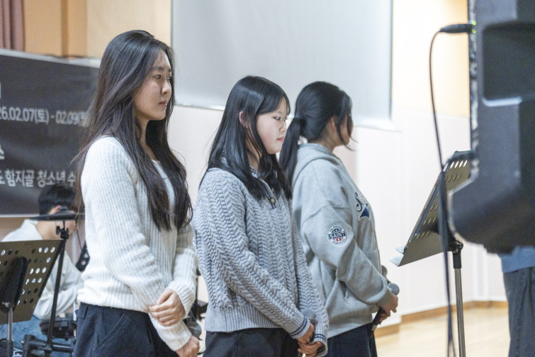 YTo1ODp7czo4OiJGaWxlTmFtZSI7czo0MDoiZWJiZmZhMzItZWYxMi00NmVlLWEyMmMtYjljZTBmZTIxYTJkLmpwZyI7czoxMjoiRmlsZURhdGVUaW1lIjtpOjE3NzA3MDQzMjk7czo4OiJGaWxlU2l6ZSI7aToxNTAzNzE5O3M6ODoiRmlsZVR5cGUiO2k6MjtzOjg6Ik1pbWVUeXBlIjtzOjEwOiJpbWFnZS9qcGVnIjtzOjEzOiJTZWN0aW9uc0ZvdW5kIjtzOjMwOiJBTllfVEFHLCBJRkQwLCBUSFVNQk5BSUwsIEVYSUYiO3M6ODoiQ09NUFVURUQiO2E6OTp7czo0OiJodG1sIjtzOjI2OiJ3aWR0aD0iMTc1MiIgaGVpZ2h0PSIxMTY4IiI7czo2OiJIZWlnaHQiO2k6MTE2ODtzOjU6IldpZHRoIjtpOjE3NTI7czo3OiJJc0NvbG9yIjtpOjE7czoxNzoiQnl0ZU9yZGVyTW90b3JvbGEiO2k6MDtzOjE1OiJBcGVydHVyZUZOdW1iZXIiO3M6NToiZi80LjAiO3M6OToiQ29weXJpZ2h0IjtzOjQ6IllBQkMiO3M6MTg6IlRodW1ibmFpbC5GaWxlVHlwZSI7aToyO3M6MTg6IlRodW1ibmFpbC5NaW1lVHlwZSI7czoxMDoiaW1hZ2UvanBlZyI7fXM6NDoiTWFrZSI7czo0OiJTT05ZIjtzOjU6Ik1vZGVsIjtzOjg6IklMQ0UtN000IjtzOjExOiJYUmVzb2x1dGlvbiI7czo1OiIyNDAvMSI7czoxMToiWVJlc29sdXRpb24iO3M6NToiMjQwLzEiO3M6MTQ6IlJlc29sdXRpb25Vbml0IjtpOjI7czo4OiJTb2Z0d2FyZSI7czo1MjoiQWRvYmUgUGhvdG9zaG9wIExpZ2h0cm9vbSBDbGFzc2ljIDE1LjEuMSAoTWFjaW50b3NoKSI7czo4OiJEYXRlVGltZSI7czoxOToiMjAyNjowMjoxMCAxNDo1MjoyOSI7czo2OiJBcnRpc3QiO3M6NzoiWUFCQ19TRyI7czo5OiJDb3B5cmlnaHQiO3M6NDoiWUFCQyI7czoxNjoiRXhpZl9JRkRfUG9pbnRlciI7aToyNTQ7czo5OiJUSFVNQk5BSUwiO2E6Njp7czoxMToiQ29tcHJlc3Npb24iO2k6NjtzOjExOiJYUmVzb2x1dGlvbiI7czo0OiI3Mi8xIjtzOjExOiJZUmVzb2x1dGlvbiI7czo0OiI3Mi8xIjtzOjE0OiJSZXNvbHV0aW9uVW5pdCI7aToyO3M6MjE6IkpQRUdJbnRlcmNoYW5nZUZvcm1hdCI7aToxMDQwO3M6Mjc6IkpQRUdJbnRlcmNoYW5nZUZvcm1hdExlbmd0aCI7aToxNTA5Mzt9czoxMjoiRXhwb3N1cmVUaW1lIjtzOjU6IjEvMTI1IjtzOjc6IkZOdW1iZXIiO3M6MzoiNC8xIjtzOjE1OiJFeHBvc3VyZVByb2dyYW0iO2k6MTtzOjE1OiJJU09TcGVlZFJhdGluZ3MiO2k6MjAwMDtzOjE5OiJVbmRlZmluZWRUYWc6MHg4ODMwIjtpOjI7czoxOToiVW5kZWZpbmVkVGFnOjB4ODgzMiI7aToyMDAwO3M6MTE6IkV4aWZWZXJzaW9uIjtzOjQ6IjAyMzIiO3M6MTY6IkRhdGVUaW1lT3JpZ2luYWwiO3M6MTk6IjIwMjY6MDI6MDggMTk6NTI6NTAiO3M6MTc6IkRhdGVUaW1lRGlnaXRpemVkIjtzOjE5OiIyMDI2OjAyOjA4IDE5OjUyOjUwIjtzOjE5OiJVbmRlZmluZWRUYWc6MHg5MDEwIjtzOjY6IiswOTowMCI7czoxOToiVW5kZWZpbmVkVGFnOjB4OTAxMSI7czo2OiIrMDk6MDAiO3M6MTk6IlVuZGVmaW5lZFRhZzoweDkwMTIiO3M6NjoiKzA5OjAwIjtzOjE3OiJTaHV0dGVyU3BlZWRWYWx1ZSI7czoxNToiNjk2NTc4NC8xMDAwMDAwIjtzOjEzOiJBcGVydHVyZVZhbHVlIjtzOjM6IjQvMSI7czoxNToiQnJpZ2h0bmVzc1ZhbHVlIjtzOjk6Ii00NDYvMjU2MCI7czoxNzoiRXhwb3N1cmVCaWFzVmFsdWUiO3M6NDoiMC8xMCI7czoxNjoiTWF4QXBlcnR1cmVWYWx1ZSI7czo4OiIxMDI0LzI1NiI7czoxMjoiTWV0ZXJpbmdNb2RlIjtpOjU7czoxMToiTGlnaHRTb3VyY2UiO2k6MDtzOjU6IkZsYXNoIjtpOjE2O3M6MTE6IkZvY2FsTGVuZ3RoIjtzOjY6IjkwMC8xMCI7czoxODoiU3ViU2VjVGltZU9yaWdpbmFsIjtzOjM6IjA5NyI7czoxOToiU3ViU2VjVGltZURpZ2l0aXplZCI7czozOiIwOTciO3M6MTA6IkNvbG9yU3BhY2UiO2k6NjU1MzU7czoyMToiRm9jYWxQbGFuZVhSZXNvbHV0aW9uIjtzOjE0OiI2NDQ0OTMzOS8zMjc2OCI7czoyMToiRm9jYWxQbGFuZVlSZXNvbHV0aW9uIjtzOjE0OiI2NDQ0OTMzOS8zMjc2OCI7czoyNDoiRm9jYWxQbGFuZVJlc29sdXRpb25Vbml0IjtpOjM7czoxMDoiRmlsZVNvdXJjZSI7czoxOiIDIjtzOjk6IlNjZW5lVHlwZSI7czoxOiIBIjtzOjE0OiJDdXN0b21SZW5kZXJlZCI7aTowO3M6MTI6IkV4cG9zdXJlTW9kZSI7aToxO3M6MTI6IldoaXRlQmFsYW5jZSI7aTowO3M6MTY6IkRpZ2l0YWxab29tUmF0aW8iO3M6NToiMTYvMTYiO3M6MjE6IkZvY2FsTGVuZ3RoSW4zNW1tRmlsbSI7aTo5MDtzOjE2OiJTY2VuZUNhcHR1cmVUeXBlIjtpOjA7czo4OiJDb250cmFzdCI7aToxO3M6MTA6IlNhdHVyYXRpb24iO2k6MTtzOjk6IlNoYXJwbmVzcyI7aTowO3M6MTk6IlVuZGVmaW5lZFRhZzoweEE0MzIiO2E6NDp7aTowO3M6NjoiNzAwLzEwIjtpOjE7czo3OiIyMDAwLzEwIjtpOjI7czo1OiI0MC8xMCI7aTozO3M6NToiNDAvMTAiO31zOjE5OiJVbmRlZmluZWRUYWc6MHhBNDM0IjtzOjIwOiJGRSA3MC0yMDBtbSBGNCBHIE9TUyI7fQ==