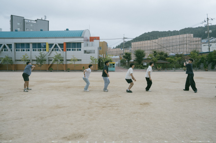 YTo1ODp7czo4OiJGaWxlTmFtZSI7czo0MDoiZWQ5NDhlOTUtMjhlYi00OThlLTllZDUtZDUwNGViMGQ3YjkyLmpwZyI7czoxMjoiRmlsZURhdGVUaW1lIjtpOjE3NjA1MTQyNzU7czo4OiJGaWxlU2l6ZSI7aToxMzcxNjE0O3M6ODoiRmlsZVR5cGUiO2k6MjtzOjg6Ik1pbWVUeXBlIjtzOjEwOiJpbWFnZS9qcGVnIjtzOjEzOiJTZWN0aW9uc0ZvdW5kIjtzOjMwOiJBTllfVEFHLCBJRkQwLCBUSFVNQk5BSUwsIEVYSUYiO3M6ODoiQ09NUFVURUQiO2E6OTp7czo0OiJodG1sIjtzOjI2OiJ3aWR0aD0iMTc1MiIgaGVpZ2h0PSIxMTY4IiI7czo2OiJIZWlnaHQiO2k6MTE2ODtzOjU6IldpZHRoIjtpOjE3NTI7czo3OiJJc0NvbG9yIjtpOjE7czoxNzoiQnl0ZU9yZGVyTW90b3JvbGEiO2k6MDtzOjE1OiJBcGVydHVyZUZOdW1iZXIiO3M6NToiZi80LjAiO3M6OToiQ29weXJpZ2h0IjtzOjQ6IllBQkMiO3M6MTg6IlRodW1ibmFpbC5GaWxlVHlwZSI7aToyO3M6MTg6IlRodW1ibmFpbC5NaW1lVHlwZSI7czoxMDoiaW1hZ2UvanBlZyI7fXM6NDoiTWFrZSI7czo0OiJTT05ZIjtzOjU6Ik1vZGVsIjtzOjg6IklMQ0UtN000IjtzOjExOiJYUmVzb2x1dGlvbiI7czo1OiIyNDAvMSI7czoxMToiWVJlc29sdXRpb24iO3M6NToiMjQwLzEiO3M6MTQ6IlJlc29sdXRpb25Vbml0IjtpOjI7czo4OiJTb2Z0d2FyZSI7czo1MjoiQWRvYmUgUGhvdG9zaG9wIExpZ2h0cm9vbSBDbGFzc2ljIDE0LjUuMSAoTWFjaW50b3NoKSI7czo4OiJEYXRlVGltZSI7czoxOToiMjAyNToxMDoxMyAxMzozMzo1MCI7czo2OiJBcnRpc3QiO3M6NzoiWUFCQ19TRyI7czo5OiJDb3B5cmlnaHQiO3M6NDoiWUFCQyI7czoxNjoiRXhpZl9JRkRfUG9pbnRlciI7aToyNTQ7czo5OiJUSFVNQk5BSUwiO2E6Njp7czoxMToiQ29tcHJlc3Npb24iO2k6NjtzOjExOiJYUmVzb2x1dGlvbiI7czo0OiI3Mi8xIjtzOjExOiJZUmVzb2x1dGlvbiI7czo0OiI3Mi8xIjtzOjE0OiJSZXNvbHV0aW9uVW5pdCI7aToyO3M6MjE6IkpQRUdJbnRlcmNoYW5nZUZvcm1hdCI7aToxMDQwO3M6Mjc6IkpQRUdJbnRlcmNoYW5nZUZvcm1hdExlbmd0aCI7aToxMDk4NTt9czoxMjoiRXhwb3N1cmVUaW1lIjtzOjU6IjEvMzIwIjtzOjc6IkZOdW1iZXIiO3M6MzoiNC8xIjtzOjE1OiJFeHBvc3VyZVByb2dyYW0iO2k6MTtzOjE1OiJJU09TcGVlZFJhdGluZ3MiO2k6NDAwO3M6MTk6IlVuZGVmaW5lZFRhZzoweDg4MzAiO2k6MjtzOjE5OiJVbmRlZmluZWRUYWc6MHg4ODMyIjtpOjQwMDtzOjExOiJFeGlmVmVyc2lvbiI7czo0OiIwMjMyIjtzOjE2OiJEYXRlVGltZU9yaWdpbmFsIjtzOjE5OiIyMDI1OjEwOjEyIDE1OjI5OjQ2IjtzOjE3OiJEYXRlVGltZURpZ2l0aXplZCI7czoxOToiMjAyNToxMDoxMiAxNToyOTo0NiI7czoxOToiVW5kZWZpbmVkVGFnOjB4OTAxMCI7czo2OiIrMDk6MDAiO3M6MTk6IlVuZGVmaW5lZFRhZzoweDkwMTEiO3M6NjoiKzA5OjAwIjtzOjE5OiJVbmRlZmluZWRUYWc6MHg5MDEyIjtzOjY6IiswOTowMCI7czoxNzoiU2h1dHRlclNwZWVkVmFsdWUiO3M6MTU6IjgzMjE5MjgvMTAwMDAwMCI7czoxMzoiQXBlcnR1cmVWYWx1ZSI7czozOiI0LzEiO3M6MTU6IkJyaWdodG5lc3NWYWx1ZSI7czoxMDoiMTgwNTQvMjU2MCI7czoxNzoiRXhwb3N1cmVCaWFzVmFsdWUiO3M6NDoiMC8xMCI7czoxNjoiTWF4QXBlcnR1cmVWYWx1ZSI7czo3OiI3NjAvMjU2IjtzOjEyOiJNZXRlcmluZ01vZGUiO2k6NTtzOjExOiJMaWdodFNvdXJjZSI7aTowO3M6NToiRmxhc2giO2k6MTY7czoxMToiRm9jYWxMZW5ndGgiO3M6NjoiMjQwLzEwIjtzOjE4OiJTdWJTZWNUaW1lT3JpZ2luYWwiO3M6MzoiNjgzIjtzOjE5OiJTdWJTZWNUaW1lRGlnaXRpemVkIjtzOjM6IjY4MyI7czoxMDoiQ29sb3JTcGFjZSI7aTo2NTUzNTtzOjIxOiJGb2NhbFBsYW5lWFJlc29sdXRpb24iO3M6MTQ6IjY0NDQ5MzM5LzMyNzY4IjtzOjIxOiJGb2NhbFBsYW5lWVJlc29sdXRpb24iO3M6MTQ6IjY0NDQ5MzM5LzMyNzY4IjtzOjI0OiJGb2NhbFBsYW5lUmVzb2x1dGlvblVuaXQiO2k6MztzOjEwOiJGaWxlU291cmNlIjtzOjE6IgMiO3M6OToiU2NlbmVUeXBlIjtzOjE6IgEiO3M6MTQ6IkN1c3RvbVJlbmRlcmVkIjtpOjA7czoxMjoiRXhwb3N1cmVNb2RlIjtpOjE7czoxMjoiV2hpdGVCYWxhbmNlIjtpOjE7czoxNjoiRGlnaXRhbFpvb21SYXRpbyI7czo1OiIxNi8xNiI7czoyMToiRm9jYWxMZW5ndGhJbjM1bW1GaWxtIjtpOjI0O3M6MTY6IlNjZW5lQ2FwdHVyZVR5cGUiO2k6MDtzOjg6IkNvbnRyYXN0IjtpOjA7czoxMDoiU2F0dXJhdGlvbiI7aTowO3M6OToiU2hhcnBuZXNzIjtpOjA7czoxOToiVW5kZWZpbmVkVGFnOjB4QTQzMiI7YTo0OntpOjA7czo2OiIyNDAvMTAiO2k6MTtzOjY6IjcwMC8xMCI7aToyO3M6NToiMjgvMTAiO2k6MztzOjU6IjI4LzEwIjt9czoxOToiVW5kZWZpbmVkVGFnOjB4QTQzNCI7czoyMToiRkUgMjQtNzBtbSBGMi44IEdNIElJIjt9