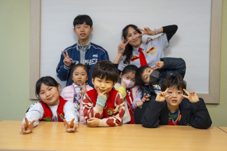 YTo1ODp7czo4OiJGaWxlTmFtZSI7czo0MDoiZWViYTBmMGUtOTUxNC00ZmFjLThhYWMtN2RlMTY2NTI4YWU3LmpwZyI7czoxMjoiRmlsZURhdGVUaW1lIjtpOjE3NDIwMjQ1NDU7czo4OiJGaWxlU2l6ZSI7aToxMTEwNDA4O3M6ODoiRmlsZVR5cGUiO2k6MjtzOjg6Ik1pbWVUeXBlIjtzOjEwOiJpbWFnZS9qcGVnIjtzOjEzOiJTZWN0aW9uc0ZvdW5kIjtzOjMwOiJBTllfVEFHLCBJRkQwLCBUSFVNQk5BSUwsIEVYSUYiO3M6ODoiQ09NUFVURUQiO2E6OTp7czo0OiJodG1sIjtzOjI2OiJ3aWR0aD0iMTc1MiIgaGVpZ2h0PSIxMTY4IiI7czo2OiJIZWlnaHQiO2k6MTE2ODtzOjU6IldpZHRoIjtpOjE3NTI7czo3OiJJc0NvbG9yIjtpOjE7czoxNzoiQnl0ZU9yZGVyTW90b3JvbGEiO2k6MDtzOjE1OiJBcGVydHVyZUZOdW1iZXIiO3M6NToiZi8yLjgiO3M6OToiQ29weXJpZ2h0IjtzOjQ6IllBQkMiO3M6MTg6IlRodW1ibmFpbC5GaWxlVHlwZSI7aToyO3M6MTg6IlRodW1ibmFpbC5NaW1lVHlwZSI7czoxMDoiaW1hZ2UvanBlZyI7fXM6NDoiTWFrZSI7czo0OiJTT05ZIjtzOjU6Ik1vZGVsIjtzOjg6IklMQ0UtN000IjtzOjExOiJYUmVzb2x1dGlvbiI7czo1OiIyNDAvMSI7czoxMToiWVJlc29sdXRpb24iO3M6NToiMjQwLzEiO3M6MTQ6IlJlc29sdXRpb25Vbml0IjtpOjI7czo4OiJTb2Z0d2FyZSI7czo1MDoiQWRvYmUgUGhvdG9zaG9wIExpZ2h0cm9vbSBDbGFzc2ljIDE0LjIgKE1hY2ludG9zaCkiO3M6ODoiRGF0ZVRpbWUiO3M6MTk6IjIwMjU6MDM6MTUgMTU6NDQ6NDEiO3M6NjoiQXJ0aXN0IjtzOjc6IllBQkNfU0ciO3M6OToiQ29weXJpZ2h0IjtzOjQ6IllBQkMiO3M6MTY6IkV4aWZfSUZEX1BvaW50ZXIiO2k6MjUyO3M6OToiVEhVTUJOQUlMIjthOjY6e3M6MTE6IkNvbXByZXNzaW9uIjtpOjY7czoxMToiWFJlc29sdXRpb24iO3M6NDoiNzIvMSI7czoxMToiWVJlc29sdXRpb24iO3M6NDoiNzIvMSI7czoxNDoiUmVzb2x1dGlvblVuaXQiO2k6MjtzOjIxOiJKUEVHSW50ZXJjaGFuZ2VGb3JtYXQiO2k6MTAzODtzOjI3OiJKUEVHSW50ZXJjaGFuZ2VGb3JtYXRMZW5ndGgiO2k6MTQwOTM7fXM6MTI6IkV4cG9zdXJlVGltZSI7czo1OiIxLzIwMCI7czo3OiJGTnVtYmVyIjtzOjU6IjI4LzEwIjtzOjE1OiJFeHBvc3VyZVByb2dyYW0iO2k6MTtzOjE1OiJJU09TcGVlZFJhdGluZ3MiO2k6NDAwO3M6MTk6IlVuZGVmaW5lZFRhZzoweDg4MzAiO2k6MjtzOjE5OiJVbmRlZmluZWRUYWc6MHg4ODMyIjtpOjQwMDtzOjExOiJFeGlmVmVyc2lvbiI7czo0OiIwMjMyIjtzOjE2OiJEYXRlVGltZU9yaWdpbmFsIjtzOjE5OiIyMDI1OjAzOjE1IDEwOjQ1OjAxIjtzOjE3OiJEYXRlVGltZURpZ2l0aXplZCI7czoxOToiMjAyNTowMzoxNSAxMDo0NTowMSI7czoxOToiVW5kZWZpbmVkVGFnOjB4OTAxMCI7czo2OiIrMDk6MDAiO3M6MTk6IlVuZGVmaW5lZFRhZzoweDkwMTEiO3M6NjoiKzA5OjAwIjtzOjE5OiJVbmRlZmluZWRUYWc6MHg5MDEyIjtzOjY6IiswOTowMCI7czoxNzoiU2h1dHRlclNwZWVkVmFsdWUiO3M6MTU6Ijc2NDM4NTYvMTAwMDAwMCI7czoxMzoiQXBlcnR1cmVWYWx1ZSI7czoxNToiMjk3MDg1NC8xMDAwMDAwIjtzOjE1OiJCcmlnaHRuZXNzVmFsdWUiO3M6OToiODU3NC8yNTYwIjtzOjE3OiJFeHBvc3VyZUJpYXNWYWx1ZSI7czo0OiIwLzEwIjtzOjE2OiJNYXhBcGVydHVyZVZhbHVlIjtzOjc6Ijc2MC8yNTYiO3M6MTI6Ik1ldGVyaW5nTW9kZSI7aTo1O3M6MTE6IkxpZ2h0U291cmNlIjtpOjA7czo1OiJGbGFzaCI7aToxMztzOjExOiJGb2NhbExlbmd0aCI7czo2OiI0MjAvMTAiO3M6MTg6IlN1YlNlY1RpbWVPcmlnaW5hbCI7czozOiI5NzciO3M6MTk6IlN1YlNlY1RpbWVEaWdpdGl6ZWQiO3M6MzoiOTc3IjtzOjEwOiJDb2xvclNwYWNlIjtpOjY1NTM1O3M6MjE6IkZvY2FsUGxhbmVYUmVzb2x1dGlvbiI7czoxNDoiNjQ0NDkzMzkvMzI3NjgiO3M6MjE6IkZvY2FsUGxhbmVZUmVzb2x1dGlvbiI7czoxNDoiNjQ0NDkzMzkvMzI3NjgiO3M6MjQ6IkZvY2FsUGxhbmVSZXNvbHV0aW9uVW5pdCI7aTozO3M6MTA6IkZpbGVTb3VyY2UiO3M6MToiAyI7czo5OiJTY2VuZVR5cGUiO3M6MToiASI7czoxNDoiQ3VzdG9tUmVuZGVyZWQiO2k6MDtzOjEyOiJFeHBvc3VyZU1vZGUiO2k6MTtzOjEyOiJXaGl0ZUJhbGFuY2UiO2k6MDtzOjE2OiJEaWdpdGFsWm9vbVJhdGlvIjtzOjU6IjE2LzE2IjtzOjIxOiJGb2NhbExlbmd0aEluMzVtbUZpbG0iO2k6NDI7czoxNjoiU2NlbmVDYXB0dXJlVHlwZSI7aTowO3M6ODoiQ29udHJhc3QiO2k6MDtzOjEwOiJTYXR1cmF0aW9uIjtpOjA7czo5OiJTaGFycG5lc3MiO2k6MDtzOjE5OiJVbmRlZmluZWRUYWc6MHhBNDMyIjthOjQ6e2k6MDtzOjY6IjI0MC8xMCI7aToxO3M6NjoiNzAwLzEwIjtpOjI7czo1OiIyOC8xMCI7aTozO3M6NToiMjgvMTAiO31zOjE5OiJVbmRlZmluZWRUYWc6MHhBNDM0IjtzOjIxOiJGRSAyNC03MG1tIEYyLjggR00gSUkiO30=