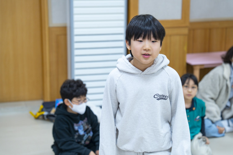 YTo1ODp7czo4OiJGaWxlTmFtZSI7czo0MDoiZjQxNDg2NzQtZDI3Ny00MmM3LTlmZGMtOWM3ZGVmMWYxOTlhLmpwZyI7czoxMjoiRmlsZURhdGVUaW1lIjtpOjE3NDIwMjQ1NDU7czo4OiJGaWxlU2l6ZSI7aToxMDQ0MjE2O3M6ODoiRmlsZVR5cGUiO2k6MjtzOjg6Ik1pbWVUeXBlIjtzOjEwOiJpbWFnZS9qcGVnIjtzOjEzOiJTZWN0aW9uc0ZvdW5kIjtzOjMwOiJBTllfVEFHLCBJRkQwLCBUSFVNQk5BSUwsIEVYSUYiO3M6ODoiQ09NUFVURUQiO2E6OTp7czo0OiJodG1sIjtzOjI2OiJ3aWR0aD0iMTc1MiIgaGVpZ2h0PSIxMTY4IiI7czo2OiJIZWlnaHQiO2k6MTE2ODtzOjU6IldpZHRoIjtpOjE3NTI7czo3OiJJc0NvbG9yIjtpOjE7czoxNzoiQnl0ZU9yZGVyTW90b3JvbGEiO2k6MDtzOjE1OiJBcGVydHVyZUZOdW1iZXIiO3M6NToiZi8yLjgiO3M6OToiQ29weXJpZ2h0IjtzOjQ6IllBQkMiO3M6MTg6IlRodW1ibmFpbC5GaWxlVHlwZSI7aToyO3M6MTg6IlRodW1ibmFpbC5NaW1lVHlwZSI7czoxMDoiaW1hZ2UvanBlZyI7fXM6NDoiTWFrZSI7czo0OiJTT05ZIjtzOjU6Ik1vZGVsIjtzOjg6IklMQ0UtN000IjtzOjExOiJYUmVzb2x1dGlvbiI7czo1OiIyNDAvMSI7czoxMToiWVJlc29sdXRpb24iO3M6NToiMjQwLzEiO3M6MTQ6IlJlc29sdXRpb25Vbml0IjtpOjI7czo4OiJTb2Z0d2FyZSI7czo1MDoiQWRvYmUgUGhvdG9zaG9wIExpZ2h0cm9vbSBDbGFzc2ljIDE0LjIgKE1hY2ludG9zaCkiO3M6ODoiRGF0ZVRpbWUiO3M6MTk6IjIwMjU6MDM6MTUgMTU6NDQ6NDIiO3M6NjoiQXJ0aXN0IjtzOjc6IllBQkNfU0ciO3M6OToiQ29weXJpZ2h0IjtzOjQ6IllBQkMiO3M6MTY6IkV4aWZfSUZEX1BvaW50ZXIiO2k6MjUyO3M6OToiVEhVTUJOQUlMIjthOjY6e3M6MTE6IkNvbXByZXNzaW9uIjtpOjY7czoxMToiWFJlc29sdXRpb24iO3M6NDoiNzIvMSI7czoxMToiWVJlc29sdXRpb24iO3M6NDoiNzIvMSI7czoxNDoiUmVzb2x1dGlvblVuaXQiO2k6MjtzOjIxOiJKUEVHSW50ZXJjaGFuZ2VGb3JtYXQiO2k6MTAzODtzOjI3OiJKUEVHSW50ZXJjaGFuZ2VGb3JtYXRMZW5ndGgiO2k6MTE2MDA7fXM6MTI6IkV4cG9zdXJlVGltZSI7czo1OiIxLzIwMCI7czo3OiJGTnVtYmVyIjtzOjU6IjI4LzEwIjtzOjE1OiJFeHBvc3VyZVByb2dyYW0iO2k6MTtzOjE1OiJJU09TcGVlZFJhdGluZ3MiO2k6NDAwO3M6MTk6IlVuZGVmaW5lZFRhZzoweDg4MzAiO2k6MjtzOjE5OiJVbmRlZmluZWRUYWc6MHg4ODMyIjtpOjQwMDtzOjExOiJFeGlmVmVyc2lvbiI7czo0OiIwMjMyIjtzOjE2OiJEYXRlVGltZU9yaWdpbmFsIjtzOjE5OiIyMDI1OjAzOjE1IDEwOjQ2OjU1IjtzOjE3OiJEYXRlVGltZURpZ2l0aXplZCI7czoxOToiMjAyNTowMzoxNSAxMDo0Njo1NSI7czoxOToiVW5kZWZpbmVkVGFnOjB4OTAxMCI7czo2OiIrMDk6MDAiO3M6MTk6IlVuZGVmaW5lZFRhZzoweDkwMTEiO3M6NjoiKzA5OjAwIjtzOjE5OiJVbmRlZmluZWRUYWc6MHg5MDEyIjtzOjY6IiswOTowMCI7czoxNzoiU2h1dHRlclNwZWVkVmFsdWUiO3M6MTU6Ijc2NDM4NTYvMTAwMDAwMCI7czoxMzoiQXBlcnR1cmVWYWx1ZSI7czoxNToiMjk3MDg1NC8xMDAwMDAwIjtzOjE1OiJCcmlnaHRuZXNzVmFsdWUiO3M6OToiODQzNC8yNTYwIjtzOjE3OiJFeHBvc3VyZUJpYXNWYWx1ZSI7czo0OiIwLzEwIjtzOjE2OiJNYXhBcGVydHVyZVZhbHVlIjtzOjc6Ijc2MC8yNTYiO3M6MTI6Ik1ldGVyaW5nTW9kZSI7aTo1O3M6MTE6IkxpZ2h0U291cmNlIjtpOjA7czo1OiJGbGFzaCI7aToxMztzOjExOiJGb2NhbExlbmd0aCI7czo2OiI3MDAvMTAiO3M6MTg6IlN1YlNlY1RpbWVPcmlnaW5hbCI7czozOiIwNzciO3M6MTk6IlN1YlNlY1RpbWVEaWdpdGl6ZWQiO3M6MzoiMDc3IjtzOjEwOiJDb2xvclNwYWNlIjtpOjY1NTM1O3M6MjE6IkZvY2FsUGxhbmVYUmVzb2x1dGlvbiI7czoxNDoiNjQ0NDkzMzkvMzI3NjgiO3M6MjE6IkZvY2FsUGxhbmVZUmVzb2x1dGlvbiI7czoxNDoiNjQ0NDkzMzkvMzI3NjgiO3M6MjQ6IkZvY2FsUGxhbmVSZXNvbHV0aW9uVW5pdCI7aTozO3M6MTA6IkZpbGVTb3VyY2UiO3M6MToiAyI7czo5OiJTY2VuZVR5cGUiO3M6MToiASI7czoxNDoiQ3VzdG9tUmVuZGVyZWQiO2k6MDtzOjEyOiJFeHBvc3VyZU1vZGUiO2k6MTtzOjEyOiJXaGl0ZUJhbGFuY2UiO2k6MDtzOjE2OiJEaWdpdGFsWm9vbVJhdGlvIjtzOjU6IjE2LzE2IjtzOjIxOiJGb2NhbExlbmd0aEluMzVtbUZpbG0iO2k6NzA7czoxNjoiU2NlbmVDYXB0dXJlVHlwZSI7aTowO3M6ODoiQ29udHJhc3QiO2k6MDtzOjEwOiJTYXR1cmF0aW9uIjtpOjA7czo5OiJTaGFycG5lc3MiO2k6MDtzOjE5OiJVbmRlZmluZWRUYWc6MHhBNDMyIjthOjQ6e2k6MDtzOjY6IjI0MC8xMCI7aToxO3M6NjoiNzAwLzEwIjtpOjI7czo1OiIyOC8xMCI7aTozO3M6NToiMjgvMTAiO31zOjE5OiJVbmRlZmluZWRUYWc6MHhBNDM0IjtzOjIxOiJGRSAyNC03MG1tIEYyLjggR00gSUkiO30=