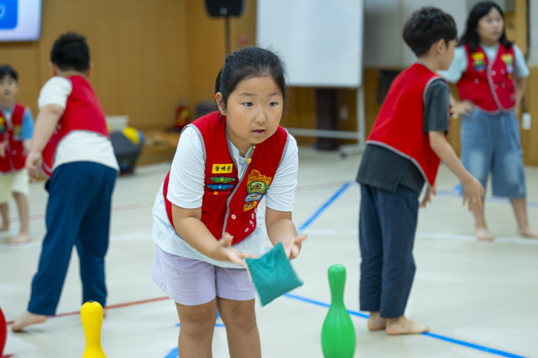 YTo1ODp7czo4OiJGaWxlTmFtZSI7czo0MDoiZjU5MjM4NzItNTBjMS00NzYwLWFjNmItNmZkMmNlOTQxNGE3LmpwZyI7czoxMjoiRmlsZURhdGVUaW1lIjtpOjE3NTc4MjAxNzQ7czo4OiJGaWxlU2l6ZSI7aToxMTc3MDY2O3M6ODoiRmlsZVR5cGUiO2k6MjtzOjg6Ik1pbWVUeXBlIjtzOjEwOiJpbWFnZS9qcGVnIjtzOjEzOiJTZWN0aW9uc0ZvdW5kIjtzOjMwOiJBTllfVEFHLCBJRkQwLCBUSFVNQk5BSUwsIEVYSUYiO3M6ODoiQ09NUFVURUQiO2E6OTp7czo0OiJodG1sIjtzOjI2OiJ3aWR0aD0iMTc1MiIgaGVpZ2h0PSIxMTY4IiI7czo2OiJIZWlnaHQiO2k6MTE2ODtzOjU6IldpZHRoIjtpOjE3NTI7czo3OiJJc0NvbG9yIjtpOjE7czoxNzoiQnl0ZU9yZGVyTW90b3JvbGEiO2k6MDtzOjE1OiJBcGVydHVyZUZOdW1iZXIiO3M6NToiZi8yLjgiO3M6OToiQ29weXJpZ2h0IjtzOjQ6IllBQkMiO3M6MTg6IlRodW1ibmFpbC5GaWxlVHlwZSI7aToyO3M6MTg6IlRodW1ibmFpbC5NaW1lVHlwZSI7czoxMDoiaW1hZ2UvanBlZyI7fXM6NDoiTWFrZSI7czo0OiJTT05ZIjtzOjU6Ik1vZGVsIjtzOjg6IklMQ0UtN000IjtzOjExOiJYUmVzb2x1dGlvbiI7czo1OiIyNDAvMSI7czoxMToiWVJlc29sdXRpb24iO3M6NToiMjQwLzEiO3M6MTQ6IlJlc29sdXRpb25Vbml0IjtpOjI7czo4OiJTb2Z0d2FyZSI7czo1MjoiQWRvYmUgUGhvdG9zaG9wIExpZ2h0cm9vbSBDbGFzc2ljIDE0LjUuMSAoTWFjaW50b3NoKSI7czo4OiJEYXRlVGltZSI7czoxOToiMjAyNTowOToxNCAxMjoyMDo0MSI7czo2OiJBcnRpc3QiO3M6NzoiWUFCQ19TRyI7czo5OiJDb3B5cmlnaHQiO3M6NDoiWUFCQyI7czoxNjoiRXhpZl9JRkRfUG9pbnRlciI7aToyNTQ7czo5OiJUSFVNQk5BSUwiO2E6Njp7czoxMToiQ29tcHJlc3Npb24iO2k6NjtzOjExOiJYUmVzb2x1dGlvbiI7czo0OiI3Mi8xIjtzOjExOiJZUmVzb2x1dGlvbiI7czo0OiI3Mi8xIjtzOjE0OiJSZXNvbHV0aW9uVW5pdCI7aToyO3M6MjE6IkpQRUdJbnRlcmNoYW5nZUZvcm1hdCI7aToxMDQwO3M6Mjc6IkpQRUdJbnRlcmNoYW5nZUZvcm1hdExlbmd0aCI7aToxNjc5NDt9czoxMjoiRXhwb3N1cmVUaW1lIjtzOjU6IjEvMjUwIjtzOjc6IkZOdW1iZXIiO3M6NToiMjgvMTAiO3M6MTU6IkV4cG9zdXJlUHJvZ3JhbSI7aToxO3M6MTU6IklTT1NwZWVkUmF0aW5ncyI7aTo0MDA7czoxOToiVW5kZWZpbmVkVGFnOjB4ODgzMCI7aToyO3M6MTk6IlVuZGVmaW5lZFRhZzoweDg4MzIiO2k6NDAwO3M6MTE6IkV4aWZWZXJzaW9uIjtzOjQ6IjAyMzIiO3M6MTY6IkRhdGVUaW1lT3JpZ2luYWwiO3M6MTk6IjIwMjU6MDk6MTMgMTA6MjI6NDMiO3M6MTc6IkRhdGVUaW1lRGlnaXRpemVkIjtzOjE5OiIyMDI1OjA5OjEzIDEwOjIyOjQzIjtzOjE5OiJVbmRlZmluZWRUYWc6MHg5MDEwIjtzOjY6IiswOTowMCI7czoxOToiVW5kZWZpbmVkVGFnOjB4OTAxMSI7czo2OiIrMDk6MDAiO3M6MTk6IlVuZGVmaW5lZFRhZzoweDkwMTIiO3M6NjoiKzA5OjAwIjtzOjE3OiJTaHV0dGVyU3BlZWRWYWx1ZSI7czoxNToiNzk2NTc4NC8xMDAwMDAwIjtzOjEzOiJBcGVydHVyZVZhbHVlIjtzOjE1OiIyOTcwODU0LzEwMDAwMDAiO3M6MTU6IkJyaWdodG5lc3NWYWx1ZSI7czo5OiI4MTY0LzI1NjAiO3M6MTc6IkV4cG9zdXJlQmlhc1ZhbHVlIjtzOjQ6IjAvMTAiO3M6MTY6Ik1heEFwZXJ0dXJlVmFsdWUiO3M6NzoiNzYwLzI1NiI7czoxMjoiTWV0ZXJpbmdNb2RlIjtpOjU7czoxMToiTGlnaHRTb3VyY2UiO2k6MDtzOjU6IkZsYXNoIjtpOjEzO3M6MTE6IkZvY2FsTGVuZ3RoIjtzOjY6IjcwMC8xMCI7czoxODoiU3ViU2VjVGltZU9yaWdpbmFsIjtzOjM6IjQxOCI7czoxOToiU3ViU2VjVGltZURpZ2l0aXplZCI7czozOiI0MTgiO3M6MTA6IkNvbG9yU3BhY2UiO2k6NjU1MzU7czoyMToiRm9jYWxQbGFuZVhSZXNvbHV0aW9uIjtzOjE0OiI2NDQ0OTMzOS8zMjc2OCI7czoyMToiRm9jYWxQbGFuZVlSZXNvbHV0aW9uIjtzOjE0OiI2NDQ0OTMzOS8zMjc2OCI7czoyNDoiRm9jYWxQbGFuZVJlc29sdXRpb25Vbml0IjtpOjM7czoxMDoiRmlsZVNvdXJjZSI7czoxOiIDIjtzOjk6IlNjZW5lVHlwZSI7czoxOiIBIjtzOjE0OiJDdXN0b21SZW5kZXJlZCI7aTowO3M6MTI6IkV4cG9zdXJlTW9kZSI7aToxO3M6MTI6IldoaXRlQmFsYW5jZSI7aToxO3M6MTY6IkRpZ2l0YWxab29tUmF0aW8iO3M6NToiMTYvMTYiO3M6MjE6IkZvY2FsTGVuZ3RoSW4zNW1tRmlsbSI7aTo3MDtzOjE2OiJTY2VuZUNhcHR1cmVUeXBlIjtpOjA7czo4OiJDb250cmFzdCI7aTowO3M6MTA6IlNhdHVyYXRpb24iO2k6MDtzOjk6IlNoYXJwbmVzcyI7aTowO3M6MTk6IlVuZGVmaW5lZFRhZzoweEE0MzIiO2E6NDp7aTowO3M6NjoiMjQwLzEwIjtpOjE7czo2OiI3MDAvMTAiO2k6MjtzOjU6IjI4LzEwIjtpOjM7czo1OiIyOC8xMCI7fXM6MTk6IlVuZGVmaW5lZFRhZzoweEE0MzQiO3M6MjE6IkZFIDI0LTcwbW0gRjIuOCBHTSBJSSI7fQ==