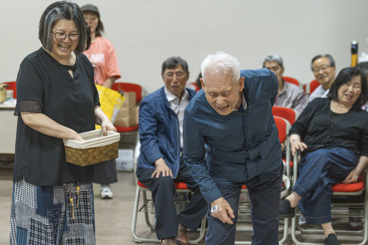 YTo1ODp7czo4OiJGaWxlTmFtZSI7czo0MDoiZjU5ZWE0MDItM2IyNy00ODJkLWI1OTAtZWMwY2EzOWU1Yjg2LmpwZyI7czoxMjoiRmlsZURhdGVUaW1lIjtpOjE3NDg1ODU0ODQ7czo4OiJGaWxlU2l6ZSI7aToyOTYxNTQ4O3M6ODoiRmlsZVR5cGUiO2k6MjtzOjg6Ik1pbWVUeXBlIjtzOjEwOiJpbWFnZS9qcGVnIjtzOjEzOiJTZWN0aW9uc0ZvdW5kIjtzOjMwOiJBTllfVEFHLCBJRkQwLCBUSFVNQk5BSUwsIEVYSUYiO3M6ODoiQ09NUFVURUQiO2E6OTp7czo0OiJodG1sIjtzOjI2OiJ3aWR0aD0iMTc0NCIgaGVpZ2h0PSIxMTYzIiI7czo2OiJIZWlnaHQiO2k6MTE2MztzOjU6IldpZHRoIjtpOjE3NDQ7czo3OiJJc0NvbG9yIjtpOjE7czoxNzoiQnl0ZU9yZGVyTW90b3JvbGEiO2k6MDtzOjE1OiJBcGVydHVyZUZOdW1iZXIiO3M6NToiZi80LjAiO3M6OToiQ29weXJpZ2h0IjtzOjQ6IllBQkMiO3M6MTg6IlRodW1ibmFpbC5GaWxlVHlwZSI7aToyO3M6MTg6IlRodW1ibmFpbC5NaW1lVHlwZSI7czoxMDoiaW1hZ2UvanBlZyI7fXM6NDoiTWFrZSI7czo0OiJTT05ZIjtzOjU6Ik1vZGVsIjtzOjg6IklMQ0UtN000IjtzOjExOiJYUmVzb2x1dGlvbiI7czo1OiIyNDAvMSI7czoxMToiWVJlc29sdXRpb24iO3M6NToiMjQwLzEiO3M6MTQ6IlJlc29sdXRpb25Vbml0IjtpOjI7czo4OiJTb2Z0d2FyZSI7czo1MjoiQWRvYmUgUGhvdG9zaG9wIExpZ2h0cm9vbSBDbGFzc2ljIDE0LjMuMSAoTWFjaW50b3NoKSI7czo4OiJEYXRlVGltZSI7czoxOToiMjAyNTowNTozMCAxNTowODozMiI7czo2OiJBcnRpc3QiO3M6NzoiWUFCQ19TRyI7czo5OiJDb3B5cmlnaHQiO3M6NDoiWUFCQyI7czoxNjoiRXhpZl9JRkRfUG9pbnRlciI7aToyNTQ7czo5OiJUSFVNQk5BSUwiO2E6Njp7czoxMToiQ29tcHJlc3Npb24iO2k6NjtzOjExOiJYUmVzb2x1dGlvbiI7czo0OiI3Mi8xIjtzOjExOiJZUmVzb2x1dGlvbiI7czo0OiI3Mi8xIjtzOjE0OiJSZXNvbHV0aW9uVW5pdCI7aToyO3M6MjE6IkpQRUdJbnRlcmNoYW5nZUZvcm1hdCI7aToxMDQwO3M6Mjc6IkpQRUdJbnRlcmNoYW5nZUZvcm1hdExlbmd0aCI7aToxNTg4Mjt9czoxMjoiRXhwb3N1cmVUaW1lIjtzOjU6IjEvMjUwIjtzOjc6IkZOdW1iZXIiO3M6MzoiNC8xIjtzOjE1OiJFeHBvc3VyZVByb2dyYW0iO2k6MTtzOjE1OiJJU09TcGVlZFJhdGluZ3MiO2k6MTAwMDtzOjE5OiJVbmRlZmluZWRUYWc6MHg4ODMwIjtpOjI7czoxOToiVW5kZWZpbmVkVGFnOjB4ODgzMiI7aToxMDAwO3M6MTE6IkV4aWZWZXJzaW9uIjtzOjQ6IjAyMzIiO3M6MTY6IkRhdGVUaW1lT3JpZ2luYWwiO3M6MTk6IjIwMjU6MDU6MzAgMTE6MTY6NDAiO3M6MTc6IkRhdGVUaW1lRGlnaXRpemVkIjtzOjE5OiIyMDI1OjA1OjMwIDExOjE2OjQwIjtzOjE5OiJVbmRlZmluZWRUYWc6MHg5MDEwIjtzOjY6IiswOTowMCI7czoxOToiVW5kZWZpbmVkVGFnOjB4OTAxMSI7czo2OiIrMDk6MDAiO3M6MTk6IlVuZGVmaW5lZFRhZzoweDkwMTIiO3M6NjoiKzA5OjAwIjtzOjE3OiJTaHV0dGVyU3BlZWRWYWx1ZSI7czoxNToiNzk2NTc4NC8xMDAwMDAwIjtzOjEzOiJBcGVydHVyZVZhbHVlIjtzOjM6IjQvMSI7czoxNToiQnJpZ2h0bmVzc1ZhbHVlIjtzOjk6IjI5NDQvMjU2MCI7czoxNzoiRXhwb3N1cmVCaWFzVmFsdWUiO3M6NDoiMC8xMCI7czoxNjoiTWF4QXBlcnR1cmVWYWx1ZSI7czo4OiIxMDI0LzI1NiI7czoxMjoiTWV0ZXJpbmdNb2RlIjtpOjU7czoxMToiTGlnaHRTb3VyY2UiO2k6MDtzOjU6IkZsYXNoIjtpOjE2O3M6MTE6IkZvY2FsTGVuZ3RoIjtzOjc6IjExMTAvMTAiO3M6MTg6IlN1YlNlY1RpbWVPcmlnaW5hbCI7czozOiI4NjkiO3M6MTk6IlN1YlNlY1RpbWVEaWdpdGl6ZWQiO3M6MzoiODY5IjtzOjEwOiJDb2xvclNwYWNlIjtpOjY1NTM1O3M6MjE6IkZvY2FsUGxhbmVYUmVzb2x1dGlvbiI7czoxNDoiNjQ0NDkzMzkvMzI3NjgiO3M6MjE6IkZvY2FsUGxhbmVZUmVzb2x1dGlvbiI7czoxNDoiNjQ0NDkzMzkvMzI3NjgiO3M6MjQ6IkZvY2FsUGxhbmVSZXNvbHV0aW9uVW5pdCI7aTozO3M6MTA6IkZpbGVTb3VyY2UiO3M6MToiAyI7czo5OiJTY2VuZVR5cGUiO3M6MToiASI7czoxNDoiQ3VzdG9tUmVuZGVyZWQiO2k6MDtzOjEyOiJFeHBvc3VyZU1vZGUiO2k6MTtzOjEyOiJXaGl0ZUJhbGFuY2UiO2k6MTtzOjE2OiJEaWdpdGFsWm9vbVJhdGlvIjtzOjU6IjE2LzE2IjtzOjIxOiJGb2NhbExlbmd0aEluMzVtbUZpbG0iO2k6MTExO3M6MTY6IlNjZW5lQ2FwdHVyZVR5cGUiO2k6MDtzOjg6IkNvbnRyYXN0IjtpOjA7czoxMDoiU2F0dXJhdGlvbiI7aTowO3M6OToiU2hhcnBuZXNzIjtpOjA7czoxOToiVW5kZWZpbmVkVGFnOjB4QTQzMiI7YTo0OntpOjA7czo2OiI3MDAvMTAiO2k6MTtzOjc6IjIwMDAvMTAiO2k6MjtzOjU6IjQwLzEwIjtpOjM7czo1OiI0MC8xMCI7fXM6MTk6IlVuZGVmaW5lZFRhZzoweEE0MzQiO3M6MjA6IkZFIDcwLTIwMG1tIEY0IEcgT1NTIjt9