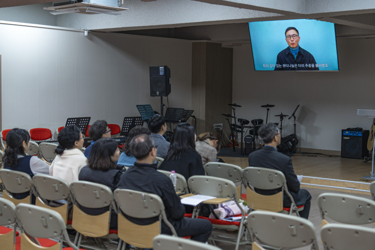 YTo1ODp7czo4OiJGaWxlTmFtZSI7czo0MDoiZjhjZDU1YjUtMDlmNS00ODEwLWFjOGItMzAzZmE3NmI3ZmIxLmpwZyI7czoxMjoiRmlsZURhdGVUaW1lIjtpOjE3NDM0NzUzMTA7czo4OiJGaWxlU2l6ZSI7aToxOTU2ODE1O3M6ODoiRmlsZVR5cGUiO2k6MjtzOjg6Ik1pbWVUeXBlIjtzOjEwOiJpbWFnZS9qcGVnIjtzOjEzOiJTZWN0aW9uc0ZvdW5kIjtzOjMwOiJBTllfVEFHLCBJRkQwLCBUSFVNQk5BSUwsIEVYSUYiO3M6ODoiQ09NUFVURUQiO2E6OTp7czo0OiJodG1sIjtzOjI2OiJ3aWR0aD0iMTc1MiIgaGVpZ2h0PSIxMTY4IiI7czo2OiJIZWlnaHQiO2k6MTE2ODtzOjU6IldpZHRoIjtpOjE3NTI7czo3OiJJc0NvbG9yIjtpOjE7czoxNzoiQnl0ZU9yZGVyTW90b3JvbGEiO2k6MDtzOjE1OiJBcGVydHVyZUZOdW1iZXIiO3M6NToiZi8yLjgiO3M6OToiQ29weXJpZ2h0IjtzOjQ6IllBQkMiO3M6MTg6IlRodW1ibmFpbC5GaWxlVHlwZSI7aToyO3M6MTg6IlRodW1ibmFpbC5NaW1lVHlwZSI7czoxMDoiaW1hZ2UvanBlZyI7fXM6NDoiTWFrZSI7czo0OiJTT05ZIjtzOjU6Ik1vZGVsIjtzOjg6IklMQ0UtN000IjtzOjExOiJYUmVzb2x1dGlvbiI7czo1OiIyNDAvMSI7czoxMToiWVJlc29sdXRpb24iO3M6NToiMjQwLzEiO3M6MTQ6IlJlc29sdXRpb25Vbml0IjtpOjI7czo4OiJTb2Z0d2FyZSI7czo1MDoiQWRvYmUgUGhvdG9zaG9wIExpZ2h0cm9vbSBDbGFzc2ljIDE0LjIgKE1hY2ludG9zaCkiO3M6ODoiRGF0ZVRpbWUiO3M6MTk6IjIwMjU6MDQ6MDEgMTE6MzY6MzUiO3M6NjoiQXJ0aXN0IjtzOjc6IllBQkNfU0ciO3M6OToiQ29weXJpZ2h0IjtzOjQ6IllBQkMiO3M6MTY6IkV4aWZfSUZEX1BvaW50ZXIiO2k6MjUyO3M6OToiVEhVTUJOQUlMIjthOjY6e3M6MTE6IkNvbXByZXNzaW9uIjtpOjY7czoxMToiWFJlc29sdXRpb24iO3M6NDoiNzIvMSI7czoxMToiWVJlc29sdXRpb24iO3M6NDoiNzIvMSI7czoxNDoiUmVzb2x1dGlvblVuaXQiO2k6MjtzOjIxOiJKUEVHSW50ZXJjaGFuZ2VGb3JtYXQiO2k6MTAzODtzOjI3OiJKUEVHSW50ZXJjaGFuZ2VGb3JtYXRMZW5ndGgiO2k6MTQ1Mzg7fXM6MTI6IkV4cG9zdXJlVGltZSI7czo1OiIxLzEwMCI7czo3OiJGTnVtYmVyIjtzOjU6IjI4LzEwIjtzOjE1OiJFeHBvc3VyZVByb2dyYW0iO2k6MTtzOjE1OiJJU09TcGVlZFJhdGluZ3MiO2k6NDAwO3M6MTk6IlVuZGVmaW5lZFRhZzoweDg4MzAiO2k6MjtzOjE5OiJVbmRlZmluZWRUYWc6MHg4ODMyIjtpOjQwMDtzOjExOiJFeGlmVmVyc2lvbiI7czo0OiIwMjMyIjtzOjE2OiJEYXRlVGltZU9yaWdpbmFsIjtzOjE5OiIyMDI1OjAzOjIyIDEzOjMwOjU0IjtzOjE3OiJEYXRlVGltZURpZ2l0aXplZCI7czoxOToiMjAyNTowMzoyMiAxMzozMDo1NCI7czoxOToiVW5kZWZpbmVkVGFnOjB4OTAxMCI7czo2OiIrMDk6MDAiO3M6MTk6IlVuZGVmaW5lZFRhZzoweDkwMTEiO3M6NjoiKzA5OjAwIjtzOjE5OiJVbmRlZmluZWRUYWc6MHg5MDEyIjtzOjY6IiswOTowMCI7czoxNzoiU2h1dHRlclNwZWVkVmFsdWUiO3M6MTU6IjY2NDM4NTYvMTAwMDAwMCI7czoxMzoiQXBlcnR1cmVWYWx1ZSI7czoxNToiMjk3MDg1NC8xMDAwMDAwIjtzOjE1OiJCcmlnaHRuZXNzVmFsdWUiO3M6OToiNDU1NC8yNTYwIjtzOjE3OiJFeHBvc3VyZUJpYXNWYWx1ZSI7czo0OiIwLzEwIjtzOjE2OiJNYXhBcGVydHVyZVZhbHVlIjtzOjc6Ijc2MC8yNTYiO3M6MTI6Ik1ldGVyaW5nTW9kZSI7aTo1O3M6MTE6IkxpZ2h0U291cmNlIjtpOjA7czo1OiJGbGFzaCI7aToxMztzOjExOiJGb2NhbExlbmd0aCI7czo2OiI1ODAvMTAiO3M6MTg6IlN1YlNlY1RpbWVPcmlnaW5hbCI7czozOiI5OTkiO3M6MTk6IlN1YlNlY1RpbWVEaWdpdGl6ZWQiO3M6MzoiOTk5IjtzOjEwOiJDb2xvclNwYWNlIjtpOjY1NTM1O3M6MjE6IkZvY2FsUGxhbmVYUmVzb2x1dGlvbiI7czoxNDoiNjQ0NDkzMzkvMzI3NjgiO3M6MjE6IkZvY2FsUGxhbmVZUmVzb2x1dGlvbiI7czoxNDoiNjQ0NDkzMzkvMzI3NjgiO3M6MjQ6IkZvY2FsUGxhbmVSZXNvbHV0aW9uVW5pdCI7aTozO3M6MTA6IkZpbGVTb3VyY2UiO3M6MToiAyI7czo5OiJTY2VuZVR5cGUiO3M6MToiASI7czoxNDoiQ3VzdG9tUmVuZGVyZWQiO2k6MDtzOjEyOiJFeHBvc3VyZU1vZGUiO2k6MTtzOjEyOiJXaGl0ZUJhbGFuY2UiO2k6MDtzOjE2OiJEaWdpdGFsWm9vbVJhdGlvIjtzOjU6IjE2LzE2IjtzOjIxOiJGb2NhbExlbmd0aEluMzVtbUZpbG0iO2k6NTg7czoxNjoiU2NlbmVDYXB0dXJlVHlwZSI7aTowO3M6ODoiQ29udHJhc3QiO2k6MDtzOjEwOiJTYXR1cmF0aW9uIjtpOjA7czo5OiJTaGFycG5lc3MiO2k6MDtzOjE5OiJVbmRlZmluZWRUYWc6MHhBNDMyIjthOjQ6e2k6MDtzOjY6IjI0MC8xMCI7aToxO3M6NjoiNzAwLzEwIjtpOjI7czo1OiIyOC8xMCI7aTozO3M6NToiMjgvMTAiO31zOjE5OiJVbmRlZmluZWRUYWc6MHhBNDM0IjtzOjIxOiJGRSAyNC03MG1tIEYyLjggR00gSUkiO30=