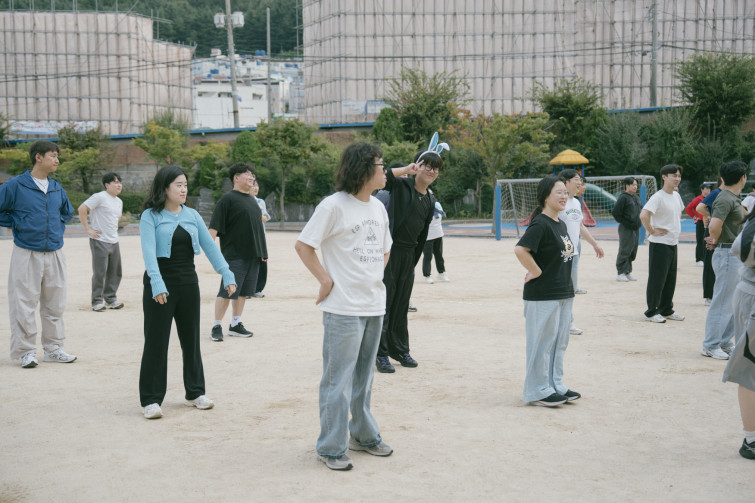 YTo1ODp7czo4OiJGaWxlTmFtZSI7czo0MDoiZmNhZDY5NGMtZjY3ZS00MGUwLWI3ZTItMTgxZDliNmZjZTBiLmpwZyI7czoxMjoiRmlsZURhdGVUaW1lIjtpOjE3NjA1MTQyNjY7czo4OiJGaWxlU2l6ZSI7aToxNDg2MTgyO3M6ODoiRmlsZVR5cGUiO2k6MjtzOjg6Ik1pbWVUeXBlIjtzOjEwOiJpbWFnZS9qcGVnIjtzOjEzOiJTZWN0aW9uc0ZvdW5kIjtzOjMwOiJBTllfVEFHLCBJRkQwLCBUSFVNQk5BSUwsIEVYSUYiO3M6ODoiQ09NUFVURUQiO2E6OTp7czo0OiJodG1sIjtzOjI2OiJ3aWR0aD0iMTc1MiIgaGVpZ2h0PSIxMTY4IiI7czo2OiJIZWlnaHQiO2k6MTE2ODtzOjU6IldpZHRoIjtpOjE3NTI7czo3OiJJc0NvbG9yIjtpOjE7czoxNzoiQnl0ZU9yZGVyTW90b3JvbGEiO2k6MDtzOjE1OiJBcGVydHVyZUZOdW1iZXIiO3M6NToiZi8yLjgiO3M6OToiQ29weXJpZ2h0IjtzOjQ6IllBQkMiO3M6MTg6IlRodW1ibmFpbC5GaWxlVHlwZSI7aToyO3M6MTg6IlRodW1ibmFpbC5NaW1lVHlwZSI7czoxMDoiaW1hZ2UvanBlZyI7fXM6NDoiTWFrZSI7czo0OiJTT05ZIjtzOjU6Ik1vZGVsIjtzOjg6IklMQ0UtN000IjtzOjExOiJYUmVzb2x1dGlvbiI7czo1OiIyNDAvMSI7czoxMToiWVJlc29sdXRpb24iO3M6NToiMjQwLzEiO3M6MTQ6IlJlc29sdXRpb25Vbml0IjtpOjI7czo4OiJTb2Z0d2FyZSI7czo1MjoiQWRvYmUgUGhvdG9zaG9wIExpZ2h0cm9vbSBDbGFzc2ljIDE0LjUuMSAoTWFjaW50b3NoKSI7czo4OiJEYXRlVGltZSI7czoxOToiMjAyNToxMDoxMyAxMzoyOToyNSI7czo2OiJBcnRpc3QiO3M6NzoiWUFCQ19TRyI7czo5OiJDb3B5cmlnaHQiO3M6NDoiWUFCQyI7czoxNjoiRXhpZl9JRkRfUG9pbnRlciI7aToyNTQ7czo5OiJUSFVNQk5BSUwiO2E6Njp7czoxMToiQ29tcHJlc3Npb24iO2k6NjtzOjExOiJYUmVzb2x1dGlvbiI7czo0OiI3Mi8xIjtzOjExOiJZUmVzb2x1dGlvbiI7czo0OiI3Mi8xIjtzOjE0OiJSZXNvbHV0aW9uVW5pdCI7aToyO3M6MjE6IkpQRUdJbnRlcmNoYW5nZUZvcm1hdCI7aToxMDQwO3M6Mjc6IkpQRUdJbnRlcmNoYW5nZUZvcm1hdExlbmd0aCI7aToxNTA5NTt9czoxMjoiRXhwb3N1cmVUaW1lIjtzOjY6IjEvMTYwMCI7czo3OiJGTnVtYmVyIjtzOjU6IjI4LzEwIjtzOjE1OiJFeHBvc3VyZVByb2dyYW0iO2k6MTtzOjE1OiJJU09TcGVlZFJhdGluZ3MiO2k6MjAwO3M6MTk6IlVuZGVmaW5lZFRhZzoweDg4MzAiO2k6MjtzOjE5OiJVbmRlZmluZWRUYWc6MHg4ODMyIjtpOjIwMDtzOjExOiJFeGlmVmVyc2lvbiI7czo0OiIwMjMyIjtzOjE2OiJEYXRlVGltZU9yaWdpbmFsIjtzOjE5OiIyMDI1OjEwOjEyIDE0OjA1OjUzIjtzOjE3OiJEYXRlVGltZURpZ2l0aXplZCI7czoxOToiMjAyNToxMDoxMiAxNDowNTo1MyI7czoxOToiVW5kZWZpbmVkVGFnOjB4OTAxMCI7czo2OiIrMDk6MDAiO3M6MTk6IlVuZGVmaW5lZFRhZzoweDkwMTEiO3M6NjoiKzA5OjAwIjtzOjE5OiJVbmRlZmluZWRUYWc6MHg5MDEyIjtzOjY6IiswOTowMCI7czoxNzoiU2h1dHRlclNwZWVkVmFsdWUiO3M6MTY6IjEwNjQzODU2LzEwMDAwMDAiO3M6MTM6IkFwZXJ0dXJlVmFsdWUiO3M6MTU6IjI5NzA4NTQvMTAwMDAwMCI7czoxNToiQnJpZ2h0bmVzc1ZhbHVlIjtzOjEwOiIyMzEyNC8yNTYwIjtzOjE3OiJFeHBvc3VyZUJpYXNWYWx1ZSI7czo0OiIwLzEwIjtzOjE2OiJNYXhBcGVydHVyZVZhbHVlIjtzOjc6Ijc2MC8yNTYiO3M6MTI6Ik1ldGVyaW5nTW9kZSI7aTo1O3M6MTE6IkxpZ2h0U291cmNlIjtpOjA7czo1OiJGbGFzaCI7aToxNjtzOjExOiJGb2NhbExlbmd0aCI7czo2OiI0MzAvMTAiO3M6MTg6IlN1YlNlY1RpbWVPcmlnaW5hbCI7czozOiI5ODQiO3M6MTk6IlN1YlNlY1RpbWVEaWdpdGl6ZWQiO3M6MzoiOTg0IjtzOjEwOiJDb2xvclNwYWNlIjtpOjY1NTM1O3M6MjE6IkZvY2FsUGxhbmVYUmVzb2x1dGlvbiI7czoxNDoiNjQ0NDkzMzkvMzI3NjgiO3M6MjE6IkZvY2FsUGxhbmVZUmVzb2x1dGlvbiI7czoxNDoiNjQ0NDkzMzkvMzI3NjgiO3M6MjQ6IkZvY2FsUGxhbmVSZXNvbHV0aW9uVW5pdCI7aTozO3M6MTA6IkZpbGVTb3VyY2UiO3M6MToiAyI7czo5OiJTY2VuZVR5cGUiO3M6MToiASI7czoxNDoiQ3VzdG9tUmVuZGVyZWQiO2k6MDtzOjEyOiJFeHBvc3VyZU1vZGUiO2k6MTtzOjEyOiJXaGl0ZUJhbGFuY2UiO2k6MTtzOjE2OiJEaWdpdGFsWm9vbVJhdGlvIjtzOjU6IjE2LzE2IjtzOjIxOiJGb2NhbExlbmd0aEluMzVtbUZpbG0iO2k6NDM7czoxNjoiU2NlbmVDYXB0dXJlVHlwZSI7aTowO3M6ODoiQ29udHJhc3QiO2k6MDtzOjEwOiJTYXR1cmF0aW9uIjtpOjA7czo5OiJTaGFycG5lc3MiO2k6MDtzOjE5OiJVbmRlZmluZWRUYWc6MHhBNDMyIjthOjQ6e2k6MDtzOjY6IjI0MC8xMCI7aToxO3M6NjoiNzAwLzEwIjtpOjI7czo1OiIyOC8xMCI7aTozO3M6NToiMjgvMTAiO31zOjE5OiJVbmRlZmluZWRUYWc6MHhBNDM0IjtzOjIxOiJGRSAyNC03MG1tIEYyLjggR00gSUkiO30=