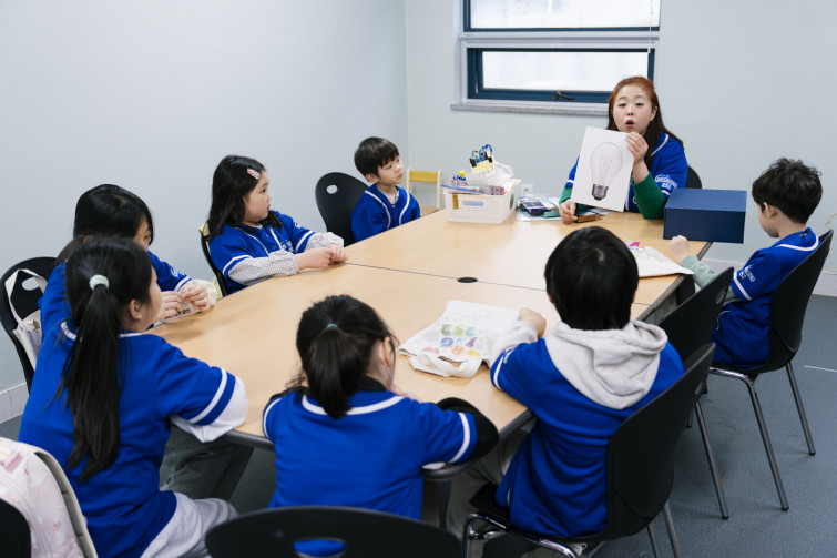 YTo1ODp7czo4OiJGaWxlTmFtZSI7czo0MDoiZmYyZmFiZDEtYTQyNS00NzAyLWFjZTUtYjc1OWY0YWY1MzM3LmpwZyI7czoxMjoiRmlsZURhdGVUaW1lIjtpOjE3NDIxMTAxMzc7czo4OiJGaWxlU2l6ZSI7aToxMDkxODkxO3M6ODoiRmlsZVR5cGUiO2k6MjtzOjg6Ik1pbWVUeXBlIjtzOjEwOiJpbWFnZS9qcGVnIjtzOjEzOiJTZWN0aW9uc0ZvdW5kIjtzOjMwOiJBTllfVEFHLCBJRkQwLCBUSFVNQk5BSUwsIEVYSUYiO3M6ODoiQ09NUFVURUQiO2E6OTp7czo0OiJodG1sIjtzOjI2OiJ3aWR0aD0iMTY4NiIgaGVpZ2h0PSIxMTI0IiI7czo2OiJIZWlnaHQiO2k6MTEyNDtzOjU6IldpZHRoIjtpOjE2ODY7czo3OiJJc0NvbG9yIjtpOjE7czoxNzoiQnl0ZU9yZGVyTW90b3JvbGEiO2k6MDtzOjE1OiJBcGVydHVyZUZOdW1iZXIiO3M6NToiZi8zLjIiO3M6OToiQ29weXJpZ2h0IjtzOjQ6IllBQkMiO3M6MTg6IlRodW1ibmFpbC5GaWxlVHlwZSI7aToyO3M6MTg6IlRodW1ibmFpbC5NaW1lVHlwZSI7czoxMDoiaW1hZ2UvanBlZyI7fXM6NDoiTWFrZSI7czo0OiJTT05ZIjtzOjU6Ik1vZGVsIjtzOjg6IklMQ0UtN000IjtzOjExOiJYUmVzb2x1dGlvbiI7czo1OiIyNDAvMSI7czoxMToiWVJlc29sdXRpb24iO3M6NToiMjQwLzEiO3M6MTQ6IlJlc29sdXRpb25Vbml0IjtpOjI7czo4OiJTb2Z0d2FyZSI7czo1MDoiQWRvYmUgUGhvdG9zaG9wIExpZ2h0cm9vbSBDbGFzc2ljIDE0LjIgKE1hY2ludG9zaCkiO3M6ODoiRGF0ZVRpbWUiO3M6MTk6IjIwMjU6MDM6MTYgMTY6Mjc6MzQiO3M6NjoiQXJ0aXN0IjtzOjc6IllBQkNfU0ciO3M6OToiQ29weXJpZ2h0IjtzOjQ6IllBQkMiO3M6MTY6IkV4aWZfSUZEX1BvaW50ZXIiO2k6MjUyO3M6OToiVEhVTUJOQUlMIjthOjY6e3M6MTE6IkNvbXByZXNzaW9uIjtpOjY7czoxMToiWFJlc29sdXRpb24iO3M6NDoiNzIvMSI7czoxMToiWVJlc29sdXRpb24iO3M6NDoiNzIvMSI7czoxNDoiUmVzb2x1dGlvblVuaXQiO2k6MjtzOjIxOiJKUEVHSW50ZXJjaGFuZ2VGb3JtYXQiO2k6MTAzODtzOjI3OiJKUEVHSW50ZXJjaGFuZ2VGb3JtYXRMZW5ndGgiO2k6MTU1OTM7fXM6MTI6IkV4cG9zdXJlVGltZSI7czo0OiIxLzYwIjtzOjc6IkZOdW1iZXIiO3M6NToiMzIvMTAiO3M6MTU6IkV4cG9zdXJlUHJvZ3JhbSI7aToxO3M6MTU6IklTT1NwZWVkUmF0aW5ncyI7aToyMDA7czoxOToiVW5kZWZpbmVkVGFnOjB4ODgzMCI7aToyO3M6MTk6IlVuZGVmaW5lZFRhZzoweDg4MzIiO2k6MjAwO3M6MTE6IkV4aWZWZXJzaW9uIjtzOjQ6IjAyMzIiO3M6MTY6IkRhdGVUaW1lT3JpZ2luYWwiO3M6MTk6IjIwMjU6MDM6MTYgMTM6NTg6NDMiO3M6MTc6IkRhdGVUaW1lRGlnaXRpemVkIjtzOjE5OiIyMDI1OjAzOjE2IDEzOjU4OjQzIjtzOjE5OiJVbmRlZmluZWRUYWc6MHg5MDEwIjtzOjY6IiswOTowMCI7czoxOToiVW5kZWZpbmVkVGFnOjB4OTAxMSI7czo2OiIrMDk6MDAiO3M6MTk6IlVuZGVmaW5lZFRhZzoweDkwMTIiO3M6NjoiKzA5OjAwIjtzOjE3OiJTaHV0dGVyU3BlZWRWYWx1ZSI7czoxNToiNTkwNjg5MS8xMDAwMDAwIjtzOjEzOiJBcGVydHVyZVZhbHVlIjtzOjE1OiIzMzU2MTQ0LzEwMDAwMDAiO3M6MTU6IkJyaWdodG5lc3NWYWx1ZSI7czo5OiI4Mzc0LzI1NjAiO3M6MTc6IkV4cG9zdXJlQmlhc1ZhbHVlIjtzOjQ6IjAvMTAiO3M6MTY6Ik1heEFwZXJ0dXJlVmFsdWUiO3M6NzoiNzYwLzI1NiI7czoxMjoiTWV0ZXJpbmdNb2RlIjtpOjU7czoxMToiTGlnaHRTb3VyY2UiO2k6MDtzOjU6IkZsYXNoIjtpOjEzO3M6MTE6IkZvY2FsTGVuZ3RoIjtzOjY6IjM3MC8xMCI7czoxODoiU3ViU2VjVGltZU9yaWdpbmFsIjtzOjM6IjkyMiI7czoxOToiU3ViU2VjVGltZURpZ2l0aXplZCI7czozOiI5MjIiO3M6MTA6IkNvbG9yU3BhY2UiO2k6NjU1MzU7czoyMToiRm9jYWxQbGFuZVhSZXNvbHV0aW9uIjtzOjE0OiI2NDQ0OTMzOS8zMjc2OCI7czoyMToiRm9jYWxQbGFuZVlSZXNvbHV0aW9uIjtzOjE0OiI2NDQ0OTMzOS8zMjc2OCI7czoyNDoiRm9jYWxQbGFuZVJlc29sdXRpb25Vbml0IjtpOjM7czoxMDoiRmlsZVNvdXJjZSI7czoxOiIDIjtzOjk6IlNjZW5lVHlwZSI7czoxOiIBIjtzOjE0OiJDdXN0b21SZW5kZXJlZCI7aTowO3M6MTI6IkV4cG9zdXJlTW9kZSI7aToxO3M6MTI6IldoaXRlQmFsYW5jZSI7aTowO3M6MTY6IkRpZ2l0YWxab29tUmF0aW8iO3M6NToiMTYvMTYiO3M6MjE6IkZvY2FsTGVuZ3RoSW4zNW1tRmlsbSI7aTozNztzOjE2OiJTY2VuZUNhcHR1cmVUeXBlIjtpOjA7czo4OiJDb250cmFzdCI7aTowO3M6MTA6IlNhdHVyYXRpb24iO2k6MDtzOjk6IlNoYXJwbmVzcyI7aTowO3M6MTk6IlVuZGVmaW5lZFRhZzoweEE0MzIiO2E6NDp7aTowO3M6NjoiMjQwLzEwIjtpOjE7czo2OiI3MDAvMTAiO2k6MjtzOjU6IjI4LzEwIjtpOjM7czo1OiIyOC8xMCI7fXM6MTk6IlVuZGVmaW5lZFRhZzoweEE0MzQiO3M6MjE6IkZFIDI0LTcwbW0gRjIuOCBHTSBJSSI7fQ==